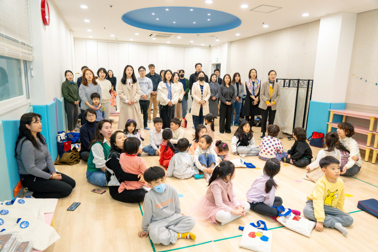 YTo1Njp7czo4OiJGaWxlTmFtZSI7czo0MDoiNmRjNTU2ZGUtNjg1Zi00YzVhLWIxN2UtZDgxYmQwMDhiYzRjLmpwZyI7czoxMjoiRmlsZURhdGVUaW1lIjtpOjE3MTAyNTQzMzI7czo4OiJGaWxlU2l6ZSI7aToyNzEzOTI3O3M6ODoiRmlsZVR5cGUiO2k6MjtzOjg6Ik1pbWVUeXBlIjtzOjEwOiJpbWFnZS9qcGVnIjtzOjEzOiJTZWN0aW9uc0ZvdW5kIjtzOjMwOiJBTllfVEFHLCBJRkQwLCBUSFVNQk5BSUwsIEVYSUYiO3M6ODoiQ09NUFVURUQiO2E6ODp7czo0OiJodG1sIjtzOjI2OiJ3aWR0aD0iNzAwOCIgaGVpZ2h0PSI0NjcyIiI7czo2OiJIZWlnaHQiO2k6NDY3MjtzOjU6IldpZHRoIjtpOjcwMDg7czo3OiJJc0NvbG9yIjtpOjE7czoxNzoiQnl0ZU9yZGVyTW90b3JvbGEiO2k6MDtzOjE1OiJBcGVydHVyZUZOdW1iZXIiO3M6NToiZi80LjAiO3M6MTg6IlRodW1ibmFpbC5GaWxlVHlwZSI7aToyO3M6MTg6IlRodW1ibmFpbC5NaW1lVHlwZSI7czoxMDoiaW1hZ2UvanBlZyI7fXM6NDoiTWFrZSI7czo0OiJTT05ZIjtzOjU6Ik1vZGVsIjtzOjg6IklMQ0UtN000IjtzOjExOiJYUmVzb2x1dGlvbiI7czo1OiIyNDAvMSI7czoxMToiWVJlc29sdXRpb24iO3M6NToiMjQwLzEiO3M6MTQ6IlJlc29sdXRpb25Vbml0IjtpOjI7czo4OiJTb2Z0d2FyZSI7czo1MDoiQWRvYmUgUGhvdG9zaG9wIExpZ2h0cm9vbSBDbGFzc2ljIDEzLjIgKE1hY2ludG9zaCkiO3M6ODoiRGF0ZVRpbWUiO3M6MTk6IjIwMjQ6MDM6MTEgMjI6MzM6MDkiO3M6MTY6IkV4aWZfSUZEX1BvaW50ZXIiO2k6MjE0O3M6OToiVEhVTUJOQUlMIjthOjY6e3M6MTE6IkNvbXByZXNzaW9uIjtpOjY7czoxMToiWFJlc29sdXRpb24iO3M6NDoiNzIvMSI7czoxMToiWVJlc29sdXRpb24iO3M6NDoiNzIvMSI7czoxNDoiUmVzb2x1dGlvblVuaXQiO2k6MjtzOjIxOiJKUEVHSW50ZXJjaGFuZ2VGb3JtYXQiO2k6MTAwMDtzOjI3OiJKUEVHSW50ZXJjaGFuZ2VGb3JtYXRMZW5ndGgiO2k6MTk4ODQ7fXM6MTI6IkV4cG9zdXJlVGltZSI7czo1OiIxLzEyNSI7czo3OiJGTnVtYmVyIjtzOjM6IjQvMSI7czoxNToiRXhwb3N1cmVQcm9ncmFtIjtpOjE7czoxNToiSVNPU3BlZWRSYXRpbmdzIjtpOjE2MDA7czoxOToiVW5kZWZpbmVkVGFnOjB4ODgzMCI7aToyO3M6MTk6IlVuZGVmaW5lZFRhZzoweDg4MzIiO2k6MTYwMDtzOjExOiJFeGlmVmVyc2lvbiI7czo0OiIwMjMyIjtzOjE2OiJEYXRlVGltZU9yaWdpbmFsIjtzOjE5OiIyMDI0OjAzOjEwIDE1OjQ4OjQzIjtzOjE3OiJEYXRlVGltZURpZ2l0aXplZCI7czoxOToiMjAyNDowMzoxMCAxNTo0ODo0MyI7czoxOToiVW5kZWZpbmVkVGFnOjB4OTAxMCI7czo2OiIrMDk6MDAiO3M6MTk6IlVuZGVmaW5lZFRhZzoweDkwMTEiO3M6NjoiKzA5OjAwIjtzOjE5OiJVbmRlZmluZWRUYWc6MHg5MDEyIjtzOjY6IiswOTowMCI7czoxNzoiU2h1dHRlclNwZWVkVmFsdWUiO3M6MTU6IjY5NjU3ODQvMTAwMDAwMCI7czoxMzoiQXBlcnR1cmVWYWx1ZSI7czozOiI0LzEiO3M6MTU6IkJyaWdodG5lc3NWYWx1ZSI7czo5OiI5NjQ0LzI1NjAiO3M6MTc6IkV4cG9zdXJlQmlhc1ZhbHVlIjtzOjQ6IjAvMTAiO3M6MTY6Ik1heEFwZXJ0dXJlVmFsdWUiO3M6ODoiMTAyNC8yNTYiO3M6MTI6Ik1ldGVyaW5nTW9kZSI7aTo1O3M6MTE6IkxpZ2h0U291cmNlIjtpOjA7czo1OiJGbGFzaCI7aToxNjtzOjExOiJGb2NhbExlbmd0aCI7czo2OiIyNDAvMTAiO3M6MTg6IlN1YlNlY1RpbWVPcmlnaW5hbCI7czozOiI0MjEiO3M6MTk6IlN1YlNlY1RpbWVEaWdpdGl6ZWQiO3M6MzoiNDIxIjtzOjEwOiJDb2xvclNwYWNlIjtpOjE7czoyMToiRm9jYWxQbGFuZVhSZXNvbHV0aW9uIjtzOjE0OiI2NDQ0OTMzOS8zMjc2OCI7czoyMToiRm9jYWxQbGFuZVlSZXNvbHV0aW9uIjtzOjE0OiI2NDQ0OTMzOS8zMjc2OCI7czoyNDoiRm9jYWxQbGFuZVJlc29sdXRpb25Vbml0IjtpOjM7czoxMDoiRmlsZVNvdXJjZSI7czoxOiIDIjtzOjk6IlNjZW5lVHlwZSI7czoxOiIBIjtzOjE0OiJDdXN0b21SZW5kZXJlZCI7aTowO3M6MTI6IkV4cG9zdXJlTW9kZSI7aToxO3M6MTI6IldoaXRlQmFsYW5jZSI7aTowO3M6MTY6IkRpZ2l0YWxab29tUmF0aW8iO3M6NToiMTYvMTYiO3M6MjE6IkZvY2FsTGVuZ3RoSW4zNW1tRmlsbSI7aToyNDtzOjE2OiJTY2VuZUNhcHR1cmVUeXBlIjtpOjA7czo4OiJDb250cmFzdCI7aTowO3M6MTA6IlNhdHVyYXRpb24iO2k6MDtzOjk6IlNoYXJwbmVzcyI7aTowO3M6MTk6IlVuZGVmaW5lZFRhZzoweEE0MzIiO2E6NDp7aTowO3M6NjoiMjQwLzEwIjtpOjE7czo3OiIxMDUwLzEwIjtpOjI7czo1OiI0MC8xMCI7aTozO3M6NToiNDAvMTAiO31zOjE5OiJVbmRlZmluZWRUYWc6MHhBNDM0IjtzOjIwOiJGRSAyNC0xMDVtbSBGNCBHIE9TUyI7fQ==