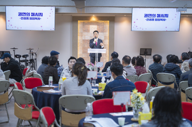 YTo1ODp7czo4OiJGaWxlTmFtZSI7czo0MDoiNmZjMjk4ZTYtZjk5MC00ODI3LWEwNTUtNDc2ODQ5MjkyNGRiLmpwZyI7czoxMjoiRmlsZURhdGVUaW1lIjtpOjE3NzE5MDU4Mjg7czo4OiJGaWxlU2l6ZSI7aToyMDAwOTM0O3M6ODoiRmlsZVR5cGUiO2k6MjtzOjg6Ik1pbWVUeXBlIjtzOjEwOiJpbWFnZS9qcGVnIjtzOjEzOiJTZWN0aW9uc0ZvdW5kIjtzOjMwOiJBTllfVEFHLCBJRkQwLCBUSFVNQk5BSUwsIEVYSUYiO3M6ODoiQ09NUFVURUQiO2E6OTp7czo0OiJodG1sIjtzOjI2OiJ3aWR0aD0iMTc1MiIgaGVpZ2h0PSIxMTY4IiI7czo2OiJIZWlnaHQiO2k6MTE2ODtzOjU6IldpZHRoIjtpOjE3NTI7czo3OiJJc0NvbG9yIjtpOjE7czoxNzoiQnl0ZU9yZGVyTW90b3JvbGEiO2k6MDtzOjE1OiJBcGVydHVyZUZOdW1iZXIiO3M6NToiZi80LjAiO3M6OToiQ29weXJpZ2h0IjtzOjQ6IllBQkMiO3M6MTg6IlRodW1ibmFpbC5GaWxlVHlwZSI7aToyO3M6MTg6IlRodW1ibmFpbC5NaW1lVHlwZSI7czoxMDoiaW1hZ2UvanBlZyI7fXM6NDoiTWFrZSI7czo0OiJTT05ZIjtzOjU6Ik1vZGVsIjtzOjg6IklMQ0UtN000IjtzOjExOiJYUmVzb2x1dGlvbiI7czo1OiIyNDAvMSI7czoxMToiWVJlc29sdXRpb24iO3M6NToiMjQwLzEiO3M6MTQ6IlJlc29sdXRpb25Vbml0IjtpOjI7czo4OiJTb2Z0d2FyZSI7czo1MjoiQWRvYmUgUGhvdG9zaG9wIExpZ2h0cm9vbSBDbGFzc2ljIDE1LjEuMSAoTWFjaW50b3NoKSI7czo4OiJEYXRlVGltZSI7czoxOToiMjAyNjowMjoyNCAxMjo1OTo0OSI7czo2OiJBcnRpc3QiO3M6NzoiWUFCQ19TRyI7czo5OiJDb3B5cmlnaHQiO3M6NDoiWUFCQyI7czoxNjoiRXhpZl9JRkRfUG9pbnRlciI7aToyNTQ7czo5OiJUSFVNQk5BSUwiO2E6Njp7czoxMToiQ29tcHJlc3Npb24iO2k6NjtzOjExOiJYUmVzb2x1dGlvbiI7czo0OiI3Mi8xIjtzOjExOiJZUmVzb2x1dGlvbiI7czo0OiI3Mi8xIjtzOjE0OiJSZXNvbHV0aW9uVW5pdCI7aToyO3M6MjE6IkpQRUdJbnRlcmNoYW5nZUZvcm1hdCI7aToxMDQwO3M6Mjc6IkpQRUdJbnRlcmNoYW5nZUZvcm1hdExlbmd0aCI7aToxNzI5Njt9czoxMjoiRXhwb3N1cmVUaW1lIjtzOjQ6IjEvNjAiO3M6NzoiRk51bWJlciI7czozOiI0LzEiO3M6MTU6IkV4cG9zdXJlUHJvZ3JhbSI7aToxO3M6MTU6IklTT1NwZWVkUmF0aW5ncyI7aToyMDA7czoxOToiVW5kZWZpbmVkVGFnOjB4ODgzMCI7aToyO3M6MTk6IlVuZGVmaW5lZFRhZzoweDg4MzIiO2k6MjAwO3M6MTE6IkV4aWZWZXJzaW9uIjtzOjQ6IjAyMzIiO3M6MTY6IkRhdGVUaW1lT3JpZ2luYWwiO3M6MTk6IjIwMjY6MDI6MjIgMTQ6MDk6MTQiO3M6MTc6IkRhdGVUaW1lRGlnaXRpemVkIjtzOjE5OiIyMDI2OjAyOjIyIDE0OjA5OjE0IjtzOjE5OiJVbmRlZmluZWRUYWc6MHg5MDEwIjtzOjY6IiswOTowMCI7czoxOToiVW5kZWZpbmVkVGFnOjB4OTAxMSI7czo2OiIrMDk6MDAiO3M6MTk6IlVuZGVmaW5lZFRhZzoweDkwMTIiO3M6NjoiKzA5OjAwIjtzOjE3OiJTaHV0dGVyU3BlZWRWYWx1ZSI7czoxNToiNTkwNjg5MS8xMDAwMDAwIjtzOjEzOiJBcGVydHVyZVZhbHVlIjtzOjM6IjQvMSI7czoxNToiQnJpZ2h0bmVzc1ZhbHVlIjtzOjk6IjU4NTQvMjU2MCI7czoxNzoiRXhwb3N1cmVCaWFzVmFsdWUiO3M6NDoiMC8xMCI7czoxNjoiTWF4QXBlcnR1cmVWYWx1ZSI7czo4OiIxMDI0LzI1NiI7czoxMjoiTWV0ZXJpbmdNb2RlIjtpOjU7czoxMToiTGlnaHRTb3VyY2UiO2k6MDtzOjU6IkZsYXNoIjtpOjEzO3M6MTE6IkZvY2FsTGVuZ3RoIjtzOjY6Ijc1MC8xMCI7czoxODoiU3ViU2VjVGltZU9yaWdpbmFsIjtzOjM6IjM4MyI7czoxOToiU3ViU2VjVGltZURpZ2l0aXplZCI7czozOiIzODMiO3M6MTA6IkNvbG9yU3BhY2UiO2k6NjU1MzU7czoyMToiRm9jYWxQbGFuZVhSZXNvbHV0aW9uIjtzOjE0OiI2NDQ0OTMzOS8zMjc2OCI7czoyMToiRm9jYWxQbGFuZVlSZXNvbHV0aW9uIjtzOjE0OiI2NDQ0OTMzOS8zMjc2OCI7czoyNDoiRm9jYWxQbGFuZVJlc29sdXRpb25Vbml0IjtpOjM7czoxMDoiRmlsZVNvdXJjZSI7czoxOiIDIjtzOjk6IlNjZW5lVHlwZSI7czoxOiIBIjtzOjE0OiJDdXN0b21SZW5kZXJlZCI7aTowO3M6MTI6IkV4cG9zdXJlTW9kZSI7aToxO3M6MTI6IldoaXRlQmFsYW5jZSI7aToxO3M6MTY6IkRpZ2l0YWxab29tUmF0aW8iO3M6NToiMTYvMTYiO3M6MjE6IkZvY2FsTGVuZ3RoSW4zNW1tRmlsbSI7aTo3NTtzOjE2OiJTY2VuZUNhcHR1cmVUeXBlIjtpOjA7czo4OiJDb250cmFzdCI7aTowO3M6MTA6IlNhdHVyYXRpb24iO2k6MDtzOjk6IlNoYXJwbmVzcyI7aTowO3M6MTk6IlVuZGVmaW5lZFRhZzoweEE0MzIiO2E6NDp7aTowO3M6NjoiNzAwLzEwIjtpOjE7czo3OiIyMDAwLzEwIjtpOjI7czo1OiI0MC8xMCI7aTozO3M6NToiNDAvMTAiO31zOjE5OiJVbmRlZmluZWRUYWc6MHhBNDM0IjtzOjIwOiJGRSA3MC0yMDBtbSBGNCBHIE9TUyI7fQ==