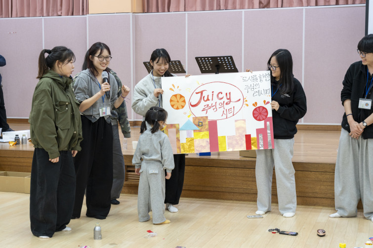 YTo1Njp7czo4OiJGaWxlTmFtZSI7czo0MDoiNzAyYWVhZDctNjVkNC00NjUwLWI3MTItNzdjMmIxY2E1NzQzLmpwZyI7czoxMjoiRmlsZURhdGVUaW1lIjtpOjE3Njg0NTg3ODY7czo4OiJGaWxlU2l6ZSI7aToxMzc0Mzk4O3M6ODoiRmlsZVR5cGUiO2k6MjtzOjg6Ik1pbWVUeXBlIjtzOjEwOiJpbWFnZS9qcGVnIjtzOjEzOiJTZWN0aW9uc0ZvdW5kIjtzOjMwOiJBTllfVEFHLCBJRkQwLCBUSFVNQk5BSUwsIEVYSUYiO3M6ODoiQ09NUFVURUQiO2E6ODp7czo0OiJodG1sIjtzOjI2OiJ3aWR0aD0iMTc1MiIgaGVpZ2h0PSIxMTY4IiI7czo2OiJIZWlnaHQiO2k6MTE2ODtzOjU6IldpZHRoIjtpOjE3NTI7czo3OiJJc0NvbG9yIjtpOjE7czoxNzoiQnl0ZU9yZGVyTW90b3JvbGEiO2k6MDtzOjE1OiJBcGVydHVyZUZOdW1iZXIiO3M6NToiZi81LjYiO3M6MTg6IlRodW1ibmFpbC5GaWxlVHlwZSI7aToyO3M6MTg6IlRodW1ibmFpbC5NaW1lVHlwZSI7czoxMDoiaW1hZ2UvanBlZyI7fXM6NDoiTWFrZSI7czo0OiJTT05ZIjtzOjU6Ik1vZGVsIjtzOjg6IklMQ0UtN000IjtzOjExOiJYUmVzb2x1dGlvbiI7czo1OiIyNDAvMSI7czoxMToiWVJlc29sdXRpb24iO3M6NToiMjQwLzEiO3M6MTQ6IlJlc29sdXRpb25Vbml0IjtpOjI7czo4OiJTb2Z0d2FyZSI7czo1MDoiQWRvYmUgUGhvdG9zaG9wIExpZ2h0cm9vbSBDbGFzc2ljIDE1LjEgKE1hY2ludG9zaCkiO3M6ODoiRGF0ZVRpbWUiO3M6MTk6IjIwMjY6MDE6MTUgMTU6MjE6NDQiO3M6MTY6IkV4aWZfSUZEX1BvaW50ZXIiO2k6MjE0O3M6OToiVEhVTUJOQUlMIjthOjY6e3M6MTE6IkNvbXByZXNzaW9uIjtpOjY7czoxMToiWFJlc29sdXRpb24iO3M6NDoiNzIvMSI7czoxMToiWVJlc29sdXRpb24iO3M6NDoiNzIvMSI7czoxNDoiUmVzb2x1dGlvblVuaXQiO2k6MjtzOjIxOiJKUEVHSW50ZXJjaGFuZ2VGb3JtYXQiO2k6MTAwMDtzOjI3OiJKUEVHSW50ZXJjaGFuZ2VGb3JtYXRMZW5ndGgiO2k6MTUwNTg7fXM6MTI6IkV4cG9zdXJlVGltZSI7czo0OiIxLzYwIjtzOjc6IkZOdW1iZXIiO3M6NToiNTYvMTAiO3M6MTU6IkV4cG9zdXJlUHJvZ3JhbSI7aToxO3M6MTU6IklTT1NwZWVkUmF0aW5ncyI7aToxMjUwO3M6MTk6IlVuZGVmaW5lZFRhZzoweDg4MzAiO2k6MjtzOjE5OiJVbmRlZmluZWRUYWc6MHg4ODMyIjtpOjEyNTA7czoxMToiRXhpZlZlcnNpb24iO3M6NDoiMDIzMiI7czoxNjoiRGF0ZVRpbWVPcmlnaW5hbCI7czoxOToiMjAyNjowMToxMCAxNjowODowNSI7czoxNzoiRGF0ZVRpbWVEaWdpdGl6ZWQiO3M6MTk6IjIwMjY6MDE6MTAgMTY6MDg6MDUiO3M6MTk6IlVuZGVmaW5lZFRhZzoweDkwMTAiO3M6NjoiKzA5OjAwIjtzOjE5OiJVbmRlZmluZWRUYWc6MHg5MDExIjtzOjY6IisxMDowMCI7czoxOToiVW5kZWZpbmVkVGFnOjB4OTAxMiI7czo2OiIrMTA6MDAiO3M6MTc6IlNodXR0ZXJTcGVlZFZhbHVlIjtzOjE1OiI1OTA2ODkxLzEwMDAwMDAiO3M6MTM6IkFwZXJ0dXJlVmFsdWUiO3M6MTU6IjQ5NzA4NTQvMTAwMDAwMCI7czoxNToiQnJpZ2h0bmVzc1ZhbHVlIjtzOjk6IjczMDQvMjU2MCI7czoxNzoiRXhwb3N1cmVCaWFzVmFsdWUiO3M6NDoiMC8xMCI7czoxNjoiTWF4QXBlcnR1cmVWYWx1ZSI7czo4OiIxMDI0LzI1NiI7czoxMjoiTWV0ZXJpbmdNb2RlIjtpOjU7czoxMToiTGlnaHRTb3VyY2UiO2k6MDtzOjU6IkZsYXNoIjtpOjE2O3M6MTE6IkZvY2FsTGVuZ3RoIjtzOjY6IjU2MC8xMCI7czoxODoiU3ViU2VjVGltZU9yaWdpbmFsIjtzOjM6IjYwNSI7czoxOToiU3ViU2VjVGltZURpZ2l0aXplZCI7czozOiI2MDUiO3M6MTA6IkNvbG9yU3BhY2UiO2k6NjU1MzU7czoyMToiRm9jYWxQbGFuZVhSZXNvbHV0aW9uIjtzOjE0OiI2NDQ0OTMzOS8zMjc2OCI7czoyMToiRm9jYWxQbGFuZVlSZXNvbHV0aW9uIjtzOjE0OiI2NDQ0OTMzOS8zMjc2OCI7czoyNDoiRm9jYWxQbGFuZVJlc29sdXRpb25Vbml0IjtpOjM7czoxMDoiRmlsZVNvdXJjZSI7czoxOiIDIjtzOjk6IlNjZW5lVHlwZSI7czoxOiIBIjtzOjE0OiJDdXN0b21SZW5kZXJlZCI7aTowO3M6MTI6IkV4cG9zdXJlTW9kZSI7aToxO3M6MTI6IldoaXRlQmFsYW5jZSI7aTowO3M6MTY6IkRpZ2l0YWxab29tUmF0aW8iO3M6NToiMTYvMTYiO3M6MjE6IkZvY2FsTGVuZ3RoSW4zNW1tRmlsbSI7aTo1NjtzOjE2OiJTY2VuZUNhcHR1cmVUeXBlIjtpOjA7czo4OiJDb250cmFzdCI7aToxO3M6MTA6IlNhdHVyYXRpb24iO2k6MTtzOjk6IlNoYXJwbmVzcyI7aTowO3M6MTk6IlVuZGVmaW5lZFRhZzoweEE0MzIiO2E6NDp7aTowO3M6NjoiMjQwLzEwIjtpOjE7czo3OiIxMDUwLzEwIjtpOjI7czo1OiI0MC8xMCI7aTozO3M6NToiNDAvMTAiO31zOjE5OiJVbmRlZmluZWRUYWc6MHhBNDM0IjtzOjIwOiJGRSAyNC0xMDVtbSBGNCBHIE9TUyI7fQ==