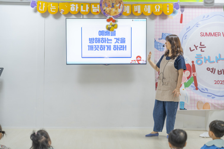 YTo1ODp7czo4OiJGaWxlTmFtZSI7czo0MDoiNzI1NzcyZGMtNDgwZi00ZGZlLThlNzgtOWQ5YWJlYzllYjUyLmpwZyI7czoxMjoiRmlsZURhdGVUaW1lIjtpOjE3NTMxNDY0ODU7czo4OiJGaWxlU2l6ZSI7aToxMDI3MDE0O3M6ODoiRmlsZVR5cGUiO2k6MjtzOjg6Ik1pbWVUeXBlIjtzOjEwOiJpbWFnZS9qcGVnIjtzOjEzOiJTZWN0aW9uc0ZvdW5kIjtzOjMwOiJBTllfVEFHLCBJRkQwLCBUSFVNQk5BSUwsIEVYSUYiO3M6ODoiQ09NUFVURUQiO2E6OTp7czo0OiJodG1sIjtzOjI2OiJ3aWR0aD0iMTc1MiIgaGVpZ2h0PSIxMTY4IiI7czo2OiJIZWlnaHQiO2k6MTE2ODtzOjU6IldpZHRoIjtpOjE3NTI7czo3OiJJc0NvbG9yIjtpOjE7czoxNzoiQnl0ZU9yZGVyTW90b3JvbGEiO2k6MDtzOjE1OiJBcGVydHVyZUZOdW1iZXIiO3M6NToiZi8zLjIiO3M6OToiQ29weXJpZ2h0IjtzOjQ6IllBQkMiO3M6MTg6IlRodW1ibmFpbC5GaWxlVHlwZSI7aToyO3M6MTg6IlRodW1ibmFpbC5NaW1lVHlwZSI7czoxMDoiaW1hZ2UvanBlZyI7fXM6NDoiTWFrZSI7czo0OiJTT05ZIjtzOjU6Ik1vZGVsIjtzOjg6IklMQ0UtN000IjtzOjExOiJYUmVzb2x1dGlvbiI7czo1OiIyNDAvMSI7czoxMToiWVJlc29sdXRpb24iO3M6NToiMjQwLzEiO3M6MTQ6IlJlc29sdXRpb25Vbml0IjtpOjI7czo4OiJTb2Z0d2FyZSI7czo1MDoiQWRvYmUgUGhvdG9zaG9wIExpZ2h0cm9vbSBDbGFzc2ljIDE0LjQgKE1hY2ludG9zaCkiO3M6ODoiRGF0ZVRpbWUiO3M6MTk6IjIwMjU6MDc6MjIgMDk6NTg6NDUiO3M6NjoiQXJ0aXN0IjtzOjc6IllBQkNfU0ciO3M6OToiQ29weXJpZ2h0IjtzOjQ6IllBQkMiO3M6MTY6IkV4aWZfSUZEX1BvaW50ZXIiO2k6MjUyO3M6OToiVEhVTUJOQUlMIjthOjY6e3M6MTE6IkNvbXByZXNzaW9uIjtpOjY7czoxMToiWFJlc29sdXRpb24iO3M6NDoiNzIvMSI7czoxMToiWVJlc29sdXRpb24iO3M6NDoiNzIvMSI7czoxNDoiUmVzb2x1dGlvblVuaXQiO2k6MjtzOjIxOiJKUEVHSW50ZXJjaGFuZ2VGb3JtYXQiO2k6MTAzODtzOjI3OiJKUEVHSW50ZXJjaGFuZ2VGb3JtYXRMZW5ndGgiO2k6MTIxMDY7fXM6MTI6IkV4cG9zdXJlVGltZSI7czo0OiIxLzYwIjtzOjc6IkZOdW1iZXIiO3M6NToiMzIvMTAiO3M6MTU6IkV4cG9zdXJlUHJvZ3JhbSI7aToxO3M6MTU6IklTT1NwZWVkUmF0aW5ncyI7aTozMjA7czoxOToiVW5kZWZpbmVkVGFnOjB4ODgzMCI7aToyO3M6MTk6IlVuZGVmaW5lZFRhZzoweDg4MzIiO2k6MzIwO3M6MTE6IkV4aWZWZXJzaW9uIjtzOjQ6IjAyMzIiO3M6MTY6IkRhdGVUaW1lT3JpZ2luYWwiO3M6MTk6IjIwMjU6MDc6MjAgMTE6NTM6MTgiO3M6MTc6IkRhdGVUaW1lRGlnaXRpemVkIjtzOjE5OiIyMDI1OjA3OjIwIDExOjUzOjE4IjtzOjE5OiJVbmRlZmluZWRUYWc6MHg5MDEwIjtzOjY6IiswOTowMCI7czoxOToiVW5kZWZpbmVkVGFnOjB4OTAxMSI7czo2OiIrMDk6MDAiO3M6MTk6IlVuZGVmaW5lZFRhZzoweDkwMTIiO3M6NjoiKzA5OjAwIjtzOjE3OiJTaHV0dGVyU3BlZWRWYWx1ZSI7czoxNToiNTkwNjg5MS8xMDAwMDAwIjtzOjEzOiJBcGVydHVyZVZhbHVlIjtzOjE1OiIzMzU2MTQ0LzEwMDAwMDAiO3M6MTU6IkJyaWdodG5lc3NWYWx1ZSI7czoxMDoiMTAxMDQvMjU2MCI7czoxNzoiRXhwb3N1cmVCaWFzVmFsdWUiO3M6NDoiMC8xMCI7czoxNjoiTWF4QXBlcnR1cmVWYWx1ZSI7czo3OiI3NjAvMjU2IjtzOjEyOiJNZXRlcmluZ01vZGUiO2k6NTtzOjExOiJMaWdodFNvdXJjZSI7aTowO3M6NToiRmxhc2giO2k6MTY7czoxMToiRm9jYWxMZW5ndGgiO3M6NjoiNjEwLzEwIjtzOjE4OiJTdWJTZWNUaW1lT3JpZ2luYWwiO3M6MzoiMjk1IjtzOjE5OiJTdWJTZWNUaW1lRGlnaXRpemVkIjtzOjM6IjI5NSI7czoxMDoiQ29sb3JTcGFjZSI7aTo2NTUzNTtzOjIxOiJGb2NhbFBsYW5lWFJlc29sdXRpb24iO3M6MTQ6IjY0NDQ5MzM5LzMyNzY4IjtzOjIxOiJGb2NhbFBsYW5lWVJlc29sdXRpb24iO3M6MTQ6IjY0NDQ5MzM5LzMyNzY4IjtzOjI0OiJGb2NhbFBsYW5lUmVzb2x1dGlvblVuaXQiO2k6MztzOjEwOiJGaWxlU291cmNlIjtzOjE6IgMiO3M6OToiU2NlbmVUeXBlIjtzOjE6IgEiO3M6MTQ6IkN1c3RvbVJlbmRlcmVkIjtpOjA7czoxMjoiRXhwb3N1cmVNb2RlIjtpOjE7czoxMjoiV2hpdGVCYWxhbmNlIjtpOjA7czoxNjoiRGlnaXRhbFpvb21SYXRpbyI7czo1OiIxNi8xNiI7czoyMToiRm9jYWxMZW5ndGhJbjM1bW1GaWxtIjtpOjYxO3M6MTY6IlNjZW5lQ2FwdHVyZVR5cGUiO2k6MDtzOjg6IkNvbnRyYXN0IjtpOjA7czoxMDoiU2F0dXJhdGlvbiI7aTowO3M6OToiU2hhcnBuZXNzIjtpOjA7czoxOToiVW5kZWZpbmVkVGFnOjB4QTQzMiI7YTo0OntpOjA7czo2OiIyNDAvMTAiO2k6MTtzOjY6IjcwMC8xMCI7aToyO3M6NToiMjgvMTAiO2k6MztzOjU6IjI4LzEwIjt9czoxOToiVW5kZWZpbmVkVGFnOjB4QTQzNCI7czoyMToiRkUgMjQtNzBtbSBGMi44IEdNIElJIjt9