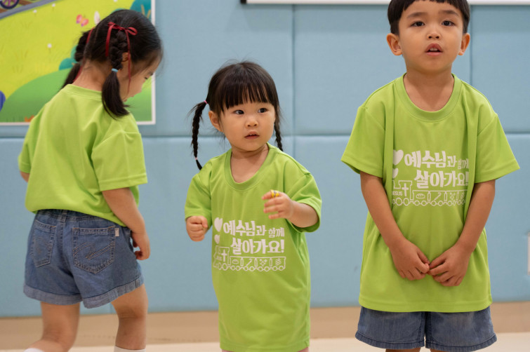 YTo1NTp7czo4OiJGaWxlTmFtZSI7czo0MDoiNzI2YjdmNWMtOWRiNC00MDIyLWJiZTEtNzQwZDBiYjVlYTI1LmpwZyI7czoxMjoiRmlsZURhdGVUaW1lIjtpOjE3MjI3MzY5NTU7czo4OiJGaWxlU2l6ZSI7aToxOTU3NTYxO3M6ODoiRmlsZVR5cGUiO2k6MjtzOjg6Ik1pbWVUeXBlIjtzOjEwOiJpbWFnZS9qcGVnIjtzOjEzOiJTZWN0aW9uc0ZvdW5kIjtzOjMwOiJBTllfVEFHLCBJRkQwLCBUSFVNQk5BSUwsIEVYSUYiO3M6ODoiQ09NUFVURUQiO2E6OTp7czo0OiJodG1sIjtzOjI2OiJ3aWR0aD0iMjQ1NyIgaGVpZ2h0PSIxNjM1IiI7czo2OiJIZWlnaHQiO2k6MTYzNTtzOjU6IldpZHRoIjtpOjI0NTc7czo3OiJJc0NvbG9yIjtpOjE7czoxNzoiQnl0ZU9yZGVyTW90b3JvbGEiO2k6MDtzOjg6IkNDRFdpZHRoIjtzOjQ6IjEybW0iO3M6MTU6IkFwZXJ0dXJlRk51bWJlciI7czo1OiJmLzQuMCI7czoxODoiVGh1bWJuYWlsLkZpbGVUeXBlIjtpOjI7czoxODoiVGh1bWJuYWlsLk1pbWVUeXBlIjtzOjEwOiJpbWFnZS9qcGVnIjt9czo0OiJNYWtlIjtzOjQ6IlNPTlkiO3M6NToiTW9kZWwiO3M6ODoiSUxDRS03TTQiO3M6MTE6IlhSZXNvbHV0aW9uIjtzOjU6IjIzOC8xIjtzOjExOiJZUmVzb2x1dGlvbiI7czo1OiIyMzgvMSI7czoxNDoiUmVzb2x1dGlvblVuaXQiO2k6MjtzOjg6IlNvZnR3YXJlIjtzOjUwOiJBZG9iZSBQaG90b3Nob3AgTGlnaHRyb29tIENsYXNzaWMgMTMuMC4yIChXaW5kb3dzKSI7czo4OiJEYXRlVGltZSI7czoxOToiMjAyNDowNzoyOCAxMTo0MDoyOCI7czoxNjoiWUNiQ3JQb3NpdGlvbmluZyI7aToyO3M6MTk6IlJlZmVyZW5jZUJsYWNrV2hpdGUiO2E6Njp7aTowO3M6MzoiMC8xIjtpOjE7czo1OiIyNTUvMSI7aToyO3M6NToiMTI4LzEiO2k6MztzOjU6IjI1NS8xIjtpOjQ7czo1OiIxMjgvMSI7aTo1O3M6NToiMjU1LzEiO31zOjE2OiJFeGlmX0lGRF9Qb2ludGVyIjtpOjI4NjtzOjk6IlRIVU1CTkFJTCI7YTo2OntzOjExOiJDb21wcmVzc2lvbiI7aTo2O3M6MTE6IlhSZXNvbHV0aW9uIjtzOjU6IjIzOC8xIjtzOjExOiJZUmVzb2x1dGlvbiI7czo1OiIyMzgvMSI7czoxNDoiUmVzb2x1dGlvblVuaXQiO2k6MjtzOjIxOiJKUEVHSW50ZXJjaGFuZ2VGb3JtYXQiO2k6OTU4O3M6Mjc6IkpQRUdJbnRlcmNoYW5nZUZvcm1hdExlbmd0aCI7aToxNjc4NDt9czoxMjoiRXhwb3N1cmVUaW1lIjtzOjU6IjEvMTI1IjtzOjc6IkZOdW1iZXIiO3M6MzoiNC8xIjtzOjE1OiJFeHBvc3VyZVByb2dyYW0iO2k6MTtzOjE1OiJJU09TcGVlZFJhdGluZ3MiO2k6MTAwMDtzOjExOiJFeGlmVmVyc2lvbiI7czo0OiIwMjIxIjtzOjE2OiJEYXRlVGltZU9yaWdpbmFsIjtzOjE5OiIyMDI0OjA3OjIxIDEyOjE0OjM1IjtzOjE3OiJEYXRlVGltZURpZ2l0aXplZCI7czoxOToiMjAyNDowNzoyMSAxMjoxNDozNSI7czoyMzoiQ29tcG9uZW50c0NvbmZpZ3VyYXRpb24iO3M6NDoiAQIDACI7czoxNzoiU2h1dHRlclNwZWVkVmFsdWUiO3M6MTU6IjY5NjU3ODQvMTAwMDAwMCI7czoxMzoiQXBlcnR1cmVWYWx1ZSI7czozOiI0LzEiO3M6MTU6IkJyaWdodG5lc3NWYWx1ZSI7czo5OiI3MzY0LzI1NjAiO3M6MTc6IkV4cG9zdXJlQmlhc1ZhbHVlIjtzOjQ6IjAvMTAiO3M6MTY6Ik1heEFwZXJ0dXJlVmFsdWUiO3M6ODoiMTAyNC8yNTYiO3M6MTI6Ik1ldGVyaW5nTW9kZSI7aTo1O3M6MTE6IkxpZ2h0U291cmNlIjtpOjA7czo1OiJGbGFzaCI7aToxNjtzOjExOiJGb2NhbExlbmd0aCI7czo3OiIxMDUwLzEwIjtzOjE4OiJTdWJTZWNUaW1lT3JpZ2luYWwiO3M6MzoiMzgzIjtzOjE5OiJTdWJTZWNUaW1lRGlnaXRpemVkIjtzOjM6IjM4MyI7czoxNToiRmxhc2hQaXhWZXJzaW9uIjtzOjQ6IjAxMDAiO3M6MTA6IkNvbG9yU3BhY2UiO2k6MTtzOjE0OiJFeGlmSW1hZ2VXaWR0aCI7aToyNDU3O3M6MTU6IkV4aWZJbWFnZUxlbmd0aCI7aToxNjM1O3M6MjE6IkZvY2FsUGxhbmVYUmVzb2x1dGlvbiI7czoxNDoiNjQ0NDkzMzkvMzI3NjgiO3M6MjE6IkZvY2FsUGxhbmVZUmVzb2x1dGlvbiI7czoxNDoiNjQ0NDkzMzkvMzI3NjgiO3M6MjQ6IkZvY2FsUGxhbmVSZXNvbHV0aW9uVW5pdCI7aTozO3M6MTA6IkZpbGVTb3VyY2UiO3M6MToiAyI7czo5OiJTY2VuZVR5cGUiO3M6MToiASI7czoxNDoiQ3VzdG9tUmVuZGVyZWQiO2k6MDtzOjEyOiJFeHBvc3VyZU1vZGUiO2k6MTtzOjEyOiJXaGl0ZUJhbGFuY2UiO2k6MDtzOjE2OiJEaWdpdGFsWm9vbVJhdGlvIjtzOjU6IjE2LzE2IjtzOjIxOiJGb2NhbExlbmd0aEluMzVtbUZpbG0iO2k6MTA1O3M6MTY6IlNjZW5lQ2FwdHVyZVR5cGUiO2k6MDtzOjg6IkNvbnRyYXN0IjtpOjA7czoxMDoiU2F0dXJhdGlvbiI7aTowO3M6OToiU2hhcnBuZXNzIjtpOjA7fQ==