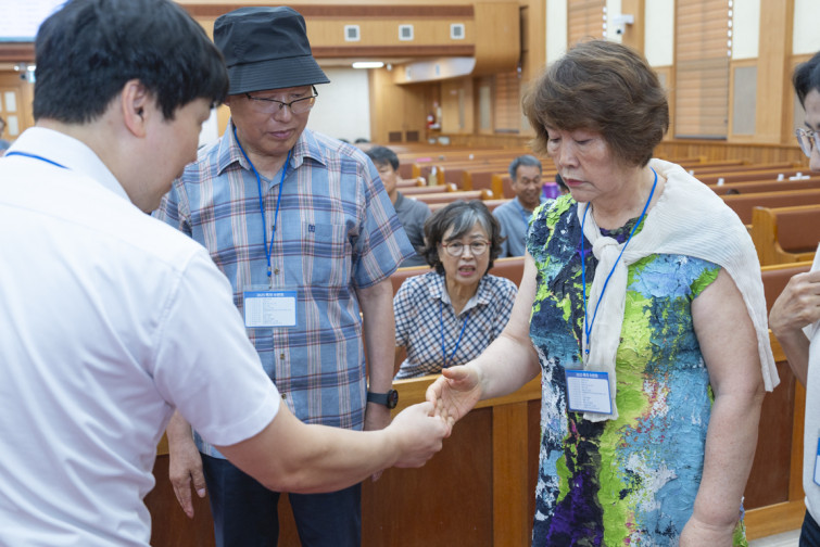 YTo1ODp7czo4OiJGaWxlTmFtZSI7czo0MDoiNzY3YzA0ZGEtZWRiMi00NWZlLTg5ZTgtN2NlNDZkN2U0NTgxLmpwZyI7czoxMjoiRmlsZURhdGVUaW1lIjtpOjE3NTY1NDkyNDA7czo4OiJGaWxlU2l6ZSI7aTo3Mjg5OTA7czo4OiJGaWxlVHlwZSI7aToyO3M6ODoiTWltZVR5cGUiO3M6MTA6ImltYWdlL2pwZWciO3M6MTM6IlNlY3Rpb25zRm91bmQiO3M6MzA6IkFOWV9UQUcsIElGRDAsIFRIVU1CTkFJTCwgRVhJRiI7czo4OiJDT01QVVRFRCI7YTo5OntzOjQ6Imh0bWwiO3M6MjU6IndpZHRoPSIxMTUwIiBoZWlnaHQ9Ijc2NyIiO3M6NjoiSGVpZ2h0IjtpOjc2NztzOjU6IldpZHRoIjtpOjExNTA7czo3OiJJc0NvbG9yIjtpOjE7czoxNzoiQnl0ZU9yZGVyTW90b3JvbGEiO2k6MDtzOjE1OiJBcGVydHVyZUZOdW1iZXIiO3M6NToiZi8yLjgiO3M6OToiQ29weXJpZ2h0IjtzOjQ6IllBQkMiO3M6MTg6IlRodW1ibmFpbC5GaWxlVHlwZSI7aToyO3M6MTg6IlRodW1ibmFpbC5NaW1lVHlwZSI7czoxMDoiaW1hZ2UvanBlZyI7fXM6NDoiTWFrZSI7czo0OiJTT05ZIjtzOjU6Ik1vZGVsIjtzOjg6IklMQ0UtN000IjtzOjExOiJYUmVzb2x1dGlvbiI7czo1OiIyNDAvMSI7czoxMToiWVJlc29sdXRpb24iO3M6NToiMjQwLzEiO3M6MTQ6IlJlc29sdXRpb25Vbml0IjtpOjI7czo4OiJTb2Z0d2FyZSI7czo1MjoiQWRvYmUgUGhvdG9zaG9wIExpZ2h0cm9vbSBDbGFzc2ljIDE0LjUuMSAoTWFjaW50b3NoKSI7czo4OiJEYXRlVGltZSI7czoxOToiMjAyNTowODozMCAxOToxNjowOSI7czo2OiJBcnRpc3QiO3M6NzoiWUFCQ19TRyI7czo5OiJDb3B5cmlnaHQiO3M6NDoiWUFCQyI7czoxNjoiRXhpZl9JRkRfUG9pbnRlciI7aToyNTQ7czo5OiJUSFVNQk5BSUwiO2E6Njp7czoxMToiQ29tcHJlc3Npb24iO2k6NjtzOjExOiJYUmVzb2x1dGlvbiI7czo0OiI3Mi8xIjtzOjExOiJZUmVzb2x1dGlvbiI7czo0OiI3Mi8xIjtzOjE0OiJSZXNvbHV0aW9uVW5pdCI7aToyO3M6MjE6IkpQRUdJbnRlcmNoYW5nZUZvcm1hdCI7aToxMDQwO3M6Mjc6IkpQRUdJbnRlcmNoYW5nZUZvcm1hdExlbmd0aCI7aToxODkyNzt9czoxMjoiRXhwb3N1cmVUaW1lIjtzOjQ6IjEvNjAiO3M6NzoiRk51bWJlciI7czo1OiIyOC8xMCI7czoxNToiRXhwb3N1cmVQcm9ncmFtIjtpOjE7czoxNToiSVNPU3BlZWRSYXRpbmdzIjtpOjI1MDtzOjE5OiJVbmRlZmluZWRUYWc6MHg4ODMwIjtpOjI7czoxOToiVW5kZWZpbmVkVGFnOjB4ODgzMiI7aToyNTA7czoxMToiRXhpZlZlcnNpb24iO3M6NDoiMDIzMiI7czoxNjoiRGF0ZVRpbWVPcmlnaW5hbCI7czoxOToiMjAyNTowODozMCAxNjoyMToxNiI7czoxNzoiRGF0ZVRpbWVEaWdpdGl6ZWQiO3M6MTk6IjIwMjU6MDg6MzAgMTY6MjE6MTYiO3M6MTk6IlVuZGVmaW5lZFRhZzoweDkwMTAiO3M6NjoiKzA5OjAwIjtzOjE5OiJVbmRlZmluZWRUYWc6MHg5MDExIjtzOjY6IiswOTowMCI7czoxOToiVW5kZWZpbmVkVGFnOjB4OTAxMiI7czo2OiIrMDk6MDAiO3M6MTc6IlNodXR0ZXJTcGVlZFZhbHVlIjtzOjE1OiI1OTA2ODkxLzEwMDAwMDAiO3M6MTM6IkFwZXJ0dXJlVmFsdWUiO3M6MTU6IjI5NzA4NTQvMTAwMDAwMCI7czoxNToiQnJpZ2h0bmVzc1ZhbHVlIjtzOjk6IjQ3ODQvMjU2MCI7czoxNzoiRXhwb3N1cmVCaWFzVmFsdWUiO3M6NDoiMC8xMCI7czoxNjoiTWF4QXBlcnR1cmVWYWx1ZSI7czo3OiI3NjAvMjU2IjtzOjEyOiJNZXRlcmluZ01vZGUiO2k6NTtzOjExOiJMaWdodFNvdXJjZSI7aTowO3M6NToiRmxhc2giO2k6MTM7czoxMToiRm9jYWxMZW5ndGgiO3M6NjoiMjUwLzEwIjtzOjE4OiJTdWJTZWNUaW1lT3JpZ2luYWwiO3M6MzoiNDY2IjtzOjE5OiJTdWJTZWNUaW1lRGlnaXRpemVkIjtzOjM6IjQ2NiI7czoxMDoiQ29sb3JTcGFjZSI7aTo2NTUzNTtzOjIxOiJGb2NhbFBsYW5lWFJlc29sdXRpb24iO3M6MTQ6IjY0NDQ5MzM5LzMyNzY4IjtzOjIxOiJGb2NhbFBsYW5lWVJlc29sdXRpb24iO3M6MTQ6IjY0NDQ5MzM5LzMyNzY4IjtzOjI0OiJGb2NhbFBsYW5lUmVzb2x1dGlvblVuaXQiO2k6MztzOjEwOiJGaWxlU291cmNlIjtzOjE6IgMiO3M6OToiU2NlbmVUeXBlIjtzOjE6IgEiO3M6MTQ6IkN1c3RvbVJlbmRlcmVkIjtpOjA7czoxMjoiRXhwb3N1cmVNb2RlIjtpOjE7czoxMjoiV2hpdGVCYWxhbmNlIjtpOjE7czoxNjoiRGlnaXRhbFpvb21SYXRpbyI7czo1OiIxNi8xNiI7czoyMToiRm9jYWxMZW5ndGhJbjM1bW1GaWxtIjtpOjM3O3M6MTY6IlNjZW5lQ2FwdHVyZVR5cGUiO2k6MDtzOjg6IkNvbnRyYXN0IjtpOjA7czoxMDoiU2F0dXJhdGlvbiI7aTowO3M6OToiU2hhcnBuZXNzIjtpOjA7czoxOToiVW5kZWZpbmVkVGFnOjB4QTQzMiI7YTo0OntpOjA7czo2OiIyNDAvMTAiO2k6MTtzOjY6IjcwMC8xMCI7aToyO3M6NToiMjgvMTAiO2k6MztzOjU6IjI4LzEwIjt9czoxOToiVW5kZWZpbmVkVGFnOjB4QTQzNCI7czoyMToiRkUgMjQtNzBtbSBGMi44IEdNIElJIjt9