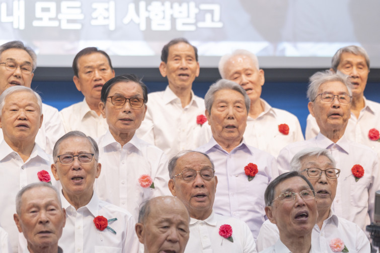 YTo1ODp7czo4OiJGaWxlTmFtZSI7czo0MDoiNzc1ZTQ3YWItMmI4Zi00MmE5LThlN2YtN2YyNmZkZDgyNGFiLmpwZyI7czoxMjoiRmlsZURhdGVUaW1lIjtpOjE3NDcwOTY4MzE7czo4OiJGaWxlU2l6ZSI7aToxMTA1MTY2O3M6ODoiRmlsZVR5cGUiO2k6MjtzOjg6Ik1pbWVUeXBlIjtzOjEwOiJpbWFnZS9qcGVnIjtzOjEzOiJTZWN0aW9uc0ZvdW5kIjtzOjMwOiJBTllfVEFHLCBJRkQwLCBUSFVNQk5BSUwsIEVYSUYiO3M6ODoiQ09NUFVURUQiO2E6OTp7czo0OiJodG1sIjtzOjI2OiJ3aWR0aD0iMTc1MiIgaGVpZ2h0PSIxMTY4IiI7czo2OiJIZWlnaHQiO2k6MTE2ODtzOjU6IldpZHRoIjtpOjE3NTI7czo3OiJJc0NvbG9yIjtpOjE7czoxNzoiQnl0ZU9yZGVyTW90b3JvbGEiO2k6MDtzOjE1OiJBcGVydHVyZUZOdW1iZXIiO3M6NToiZi80LjAiO3M6OToiQ29weXJpZ2h0IjtzOjQ6IllBQkMiO3M6MTg6IlRodW1ibmFpbC5GaWxlVHlwZSI7aToyO3M6MTg6IlRodW1ibmFpbC5NaW1lVHlwZSI7czoxMDoiaW1hZ2UvanBlZyI7fXM6NDoiTWFrZSI7czo0OiJTT05ZIjtzOjU6Ik1vZGVsIjtzOjg6IklMQ0UtN000IjtzOjExOiJYUmVzb2x1dGlvbiI7czo1OiIyNDAvMSI7czoxMToiWVJlc29sdXRpb24iO3M6NToiMjQwLzEiO3M6MTQ6IlJlc29sdXRpb25Vbml0IjtpOjI7czo4OiJTb2Z0d2FyZSI7czo1MjoiQWRvYmUgUGhvdG9zaG9wIExpZ2h0cm9vbSBDbGFzc2ljIDE0LjMuMSAoTWFjaW50b3NoKSI7czo4OiJEYXRlVGltZSI7czoxOToiMjAyNTowNToxMSAyMToyMjo1NSI7czo2OiJBcnRpc3QiO3M6NzoiWUFCQ19TRyI7czo5OiJDb3B5cmlnaHQiO3M6NDoiWUFCQyI7czoxNjoiRXhpZl9JRkRfUG9pbnRlciI7aToyNTQ7czo5OiJUSFVNQk5BSUwiO2E6Njp7czoxMToiQ29tcHJlc3Npb24iO2k6NjtzOjExOiJYUmVzb2x1dGlvbiI7czo0OiI3Mi8xIjtzOjExOiJZUmVzb2x1dGlvbiI7czo0OiI3Mi8xIjtzOjE0OiJSZXNvbHV0aW9uVW5pdCI7aToyO3M6MjE6IkpQRUdJbnRlcmNoYW5nZUZvcm1hdCI7aToxMDQwO3M6Mjc6IkpQRUdJbnRlcmNoYW5nZUZvcm1hdExlbmd0aCI7aToxNjE2Mzt9czoxMjoiRXhwb3N1cmVUaW1lIjtzOjU6IjEvMTYwIjtzOjc6IkZOdW1iZXIiO3M6MzoiNC8xIjtzOjE1OiJFeHBvc3VyZVByb2dyYW0iO2k6MTtzOjE1OiJJU09TcGVlZFJhdGluZ3MiO2k6NTAwO3M6MTk6IlVuZGVmaW5lZFRhZzoweDg4MzAiO2k6MjtzOjE5OiJVbmRlZmluZWRUYWc6MHg4ODMyIjtpOjUwMDtzOjExOiJFeGlmVmVyc2lvbiI7czo0OiIwMjMyIjtzOjE2OiJEYXRlVGltZU9yaWdpbmFsIjtzOjE5OiIyMDI1OjA1OjExIDExOjQ3OjM3IjtzOjE3OiJEYXRlVGltZURpZ2l0aXplZCI7czoxOToiMjAyNTowNToxMSAxMTo0NzozNyI7czoxOToiVW5kZWZpbmVkVGFnOjB4OTAxMCI7czo2OiIrMDk6MDAiO3M6MTk6IlVuZGVmaW5lZFRhZzoweDkwMTEiO3M6NjoiKzA5OjAwIjtzOjE5OiJVbmRlZmluZWRUYWc6MHg5MDEyIjtzOjY6IiswOTowMCI7czoxNzoiU2h1dHRlclNwZWVkVmFsdWUiO3M6MTU6IjczMjE5MjgvMTAwMDAwMCI7czoxMzoiQXBlcnR1cmVWYWx1ZSI7czozOiI0LzEiO3M6MTU6IkJyaWdodG5lc3NWYWx1ZSI7czoxMDoiMTA1MjQvMjU2MCI7czoxNzoiRXhwb3N1cmVCaWFzVmFsdWUiO3M6NDoiMC8xMCI7czoxNjoiTWF4QXBlcnR1cmVWYWx1ZSI7czo4OiIxMDI0LzI1NiI7czoxMjoiTWV0ZXJpbmdNb2RlIjtpOjU7czoxMToiTGlnaHRTb3VyY2UiO2k6MDtzOjU6IkZsYXNoIjtpOjE2O3M6MTE6IkZvY2FsTGVuZ3RoIjtzOjc6IjEyNzAvMTAiO3M6MTg6IlN1YlNlY1RpbWVPcmlnaW5hbCI7czozOiI5OTkiO3M6MTk6IlN1YlNlY1RpbWVEaWdpdGl6ZWQiO3M6MzoiOTk5IjtzOjEwOiJDb2xvclNwYWNlIjtpOjY1NTM1O3M6MjE6IkZvY2FsUGxhbmVYUmVzb2x1dGlvbiI7czoxNDoiNjQ0NDkzMzkvMzI3NjgiO3M6MjE6IkZvY2FsUGxhbmVZUmVzb2x1dGlvbiI7czoxNDoiNjQ0NDkzMzkvMzI3NjgiO3M6MjQ6IkZvY2FsUGxhbmVSZXNvbHV0aW9uVW5pdCI7aTozO3M6MTA6IkZpbGVTb3VyY2UiO3M6MToiAyI7czo5OiJTY2VuZVR5cGUiO3M6MToiASI7czoxNDoiQ3VzdG9tUmVuZGVyZWQiO2k6MDtzOjEyOiJFeHBvc3VyZU1vZGUiO2k6MTtzOjEyOiJXaGl0ZUJhbGFuY2UiO2k6MDtzOjE2OiJEaWdpdGFsWm9vbVJhdGlvIjtzOjU6IjE2LzE2IjtzOjIxOiJGb2NhbExlbmd0aEluMzVtbUZpbG0iO2k6MTI3O3M6MTY6IlNjZW5lQ2FwdHVyZVR5cGUiO2k6MDtzOjg6IkNvbnRyYXN0IjtpOjA7czoxMDoiU2F0dXJhdGlvbiI7aTowO3M6OToiU2hhcnBuZXNzIjtpOjA7czoxOToiVW5kZWZpbmVkVGFnOjB4QTQzMiI7YTo0OntpOjA7czo2OiI3MDAvMTAiO2k6MTtzOjc6IjIwMDAvMTAiO2k6MjtzOjU6IjQwLzEwIjtpOjM7czo1OiI0MC8xMCI7fXM6MTk6IlVuZGVmaW5lZFRhZzoweEE0MzQiO3M6MjA6IkZFIDcwLTIwMG1tIEY0IEcgT1NTIjt9