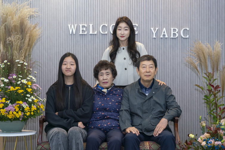 YTo1NDp7czo4OiJGaWxlTmFtZSI7czo0MDoiNzkwMmI5YTgtZDFiMy00NDc5LWI4ZmQtY2RiZDdjMjBhM2I1LmpwZyI7czoxMjoiRmlsZURhdGVUaW1lIjtpOjE3NjIyNDU1NjE7czo4OiJGaWxlU2l6ZSI7aToxMzY3NTQxO3M6ODoiRmlsZVR5cGUiO2k6MjtzOjg6Ik1pbWVUeXBlIjtzOjEwOiJpbWFnZS9qcGVnIjtzOjEzOiJTZWN0aW9uc0ZvdW5kIjtzOjMwOiJBTllfVEFHLCBJRkQwLCBUSFVNQk5BSUwsIEVYSUYiO3M6ODoiQ09NUFVURUQiO2E6ODp7czo0OiJodG1sIjtzOjI2OiJ3aWR0aD0iMTUyNyIgaGVpZ2h0PSIxMDE5IiI7czo2OiJIZWlnaHQiO2k6MTAxOTtzOjU6IldpZHRoIjtpOjE1Mjc7czo3OiJJc0NvbG9yIjtpOjE7czoxNzoiQnl0ZU9yZGVyTW90b3JvbGEiO2k6MDtzOjE1OiJBcGVydHVyZUZOdW1iZXIiO3M6NToiZi8yLjgiO3M6MTg6IlRodW1ibmFpbC5GaWxlVHlwZSI7aToyO3M6MTg6IlRodW1ibmFpbC5NaW1lVHlwZSI7czoxMDoiaW1hZ2UvanBlZyI7fXM6NDoiTWFrZSI7czo0OiJTT05ZIjtzOjU6Ik1vZGVsIjtzOjk6IklMQ0UtN1JNMyI7czoxMToiWFJlc29sdXRpb24iO3M6NToiMjQwLzEiO3M6MTE6IllSZXNvbHV0aW9uIjtzOjU6IjI0MC8xIjtzOjE0OiJSZXNvbHV0aW9uVW5pdCI7aToyO3M6ODoiU29mdHdhcmUiO3M6NTA6IkFkb2JlIFBob3Rvc2hvcCBMaWdodHJvb20gQ2xhc3NpYyAxNS4wIChNYWNpbnRvc2gpIjtzOjg6IkRhdGVUaW1lIjtzOjE5OiIyMDI1OjExOjA0IDE0OjA1OjAyIjtzOjE2OiJFeGlmX0lGRF9Qb2ludGVyIjtpOjIxNDtzOjk6IlRIVU1CTkFJTCI7YTo2OntzOjExOiJDb21wcmVzc2lvbiI7aTo2O3M6MTE6IlhSZXNvbHV0aW9uIjtzOjQ6IjcyLzEiO3M6MTE6IllSZXNvbHV0aW9uIjtzOjQ6IjcyLzEiO3M6MTQ6IlJlc29sdXRpb25Vbml0IjtpOjI7czoyMToiSlBFR0ludGVyY2hhbmdlRm9ybWF0IjtpOjk3NjtzOjI3OiJKUEVHSW50ZXJjaGFuZ2VGb3JtYXRMZW5ndGgiO2k6MTcxMTc7fXM6MTI6IkV4cG9zdXJlVGltZSI7czo1OiIxLzIwMCI7czo3OiJGTnVtYmVyIjtzOjU6IjI4LzEwIjtzOjE1OiJFeHBvc3VyZVByb2dyYW0iO2k6MTtzOjE1OiJJU09TcGVlZFJhdGluZ3MiO2k6NjQwO3M6MTk6IlVuZGVmaW5lZFRhZzoweDg4MzAiO2k6MjtzOjE5OiJVbmRlZmluZWRUYWc6MHg4ODMyIjtpOjY0MDtzOjExOiJFeGlmVmVyc2lvbiI7czo0OiIwMjMxIjtzOjE2OiJEYXRlVGltZU9yaWdpbmFsIjtzOjE5OiIyMDI1OjEwOjI2IDA5OjA5OjExIjtzOjE3OiJEYXRlVGltZURpZ2l0aXplZCI7czoxOToiMjAyNToxMDoyNiAwOTowOToxMSI7czoxOToiVW5kZWZpbmVkVGFnOjB4OTAxMCI7czo2OiIrMDk6MDAiO3M6MTk6IlVuZGVmaW5lZFRhZzoweDkwMTEiO3M6NjoiKzA5OjAwIjtzOjE5OiJVbmRlZmluZWRUYWc6MHg5MDEyIjtzOjY6IiswOTowMCI7czoxNzoiU2h1dHRlclNwZWVkVmFsdWUiO3M6MTU6Ijc2NDM4NTYvMTAwMDAwMCI7czoxMzoiQXBlcnR1cmVWYWx1ZSI7czoxNToiMjk3MDg1NC8xMDAwMDAwIjtzOjE1OiJCcmlnaHRuZXNzVmFsdWUiO3M6OToiNDYyNC8yNTYwIjtzOjE3OiJFeHBvc3VyZUJpYXNWYWx1ZSI7czo0OiIwLzEwIjtzOjE2OiJNYXhBcGVydHVyZVZhbHVlIjtzOjc6Ijc2MC8yNTYiO3M6MTI6Ik1ldGVyaW5nTW9kZSI7aTo1O3M6MTE6IkxpZ2h0U291cmNlIjtpOjA7czo1OiJGbGFzaCI7aToxMztzOjExOiJGb2NhbExlbmd0aCI7czo2OiI0NzAvMTAiO3M6MTA6IkNvbG9yU3BhY2UiO2k6NjU1MzU7czoyMToiRm9jYWxQbGFuZVhSZXNvbHV0aW9uIjtzOjE0OiI3MDkyNDEzNC8zMjc2OCI7czoyMToiRm9jYWxQbGFuZVlSZXNvbHV0aW9uIjtzOjE0OiI3MDkyNDEzNC8zMjc2OCI7czoyNDoiRm9jYWxQbGFuZVJlc29sdXRpb25Vbml0IjtpOjM7czoxMDoiRmlsZVNvdXJjZSI7czoxOiIDIjtzOjk6IlNjZW5lVHlwZSI7czoxOiIBIjtzOjE0OiJDdXN0b21SZW5kZXJlZCI7aTowO3M6MTI6IkV4cG9zdXJlTW9kZSI7aToxO3M6MTI6IldoaXRlQmFsYW5jZSI7aTowO3M6MTY6IkRpZ2l0YWxab29tUmF0aW8iO3M6NToiMTYvMTYiO3M6MjE6IkZvY2FsTGVuZ3RoSW4zNW1tRmlsbSI7aTo0NztzOjE2OiJTY2VuZUNhcHR1cmVUeXBlIjtpOjA7czo4OiJDb250cmFzdCI7aTowO3M6MTA6IlNhdHVyYXRpb24iO2k6MDtzOjk6IlNoYXJwbmVzcyI7aTowO3M6MTk6IlVuZGVmaW5lZFRhZzoweEE0MzIiO2E6NDp7aTowO3M6NjoiMjQwLzEwIjtpOjE7czo2OiI3MDAvMTAiO2k6MjtzOjU6IjI4LzEwIjtpOjM7czo1OiIyOC8xMCI7fXM6MTk6IlVuZGVmaW5lZFRhZzoweEE0MzQiO3M6MjE6IkZFIDI0LTcwbW0gRjIuOCBHTSBJSSI7fQ==