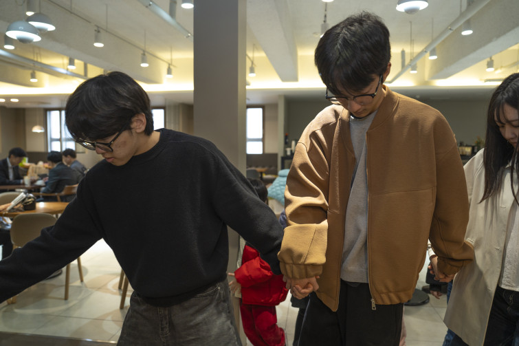 YTo1ODp7czo4OiJGaWxlTmFtZSI7czo0MDoiN2Y5ZTBjZmQtZDQ5OC00MThkLWEyZGItMTRkMzI0ZTdlYmU4LmpwZyI7czoxMjoiRmlsZURhdGVUaW1lIjtpOjE3NDIyNTkyNDQ7czo4OiJGaWxlU2l6ZSI7aToxMTgxNjk2O3M6ODoiRmlsZVR5cGUiO2k6MjtzOjg6Ik1pbWVUeXBlIjtzOjEwOiJpbWFnZS9qcGVnIjtzOjEzOiJTZWN0aW9uc0ZvdW5kIjtzOjMwOiJBTllfVEFHLCBJRkQwLCBUSFVNQk5BSUwsIEVYSUYiO3M6ODoiQ09NUFVURUQiO2E6OTp7czo0OiJodG1sIjtzOjI2OiJ3aWR0aD0iMTc1MiIgaGVpZ2h0PSIxMTY4IiI7czo2OiJIZWlnaHQiO2k6MTE2ODtzOjU6IldpZHRoIjtpOjE3NTI7czo3OiJJc0NvbG9yIjtpOjE7czoxNzoiQnl0ZU9yZGVyTW90b3JvbGEiO2k6MDtzOjE1OiJBcGVydHVyZUZOdW1iZXIiO3M6NToiZi8yLjgiO3M6OToiQ29weXJpZ2h0IjtzOjQ6IllBQkMiO3M6MTg6IlRodW1ibmFpbC5GaWxlVHlwZSI7aToyO3M6MTg6IlRodW1ibmFpbC5NaW1lVHlwZSI7czoxMDoiaW1hZ2UvanBlZyI7fXM6NDoiTWFrZSI7czo0OiJTT05ZIjtzOjU6Ik1vZGVsIjtzOjg6IklMQ0UtN000IjtzOjExOiJYUmVzb2x1dGlvbiI7czo1OiIyNDAvMSI7czoxMToiWVJlc29sdXRpb24iO3M6NToiMjQwLzEiO3M6MTQ6IlJlc29sdXRpb25Vbml0IjtpOjI7czo4OiJTb2Z0d2FyZSI7czo1MDoiQWRvYmUgUGhvdG9zaG9wIExpZ2h0cm9vbSBDbGFzc2ljIDE0LjIgKE1hY2ludG9zaCkiO3M6ODoiRGF0ZVRpbWUiO3M6MTk6IjIwMjU6MDM6MTggMDk6NTI6MjUiO3M6NjoiQXJ0aXN0IjtzOjc6IllBQkNfU0ciO3M6OToiQ29weXJpZ2h0IjtzOjQ6IllBQkMiO3M6MTY6IkV4aWZfSUZEX1BvaW50ZXIiO2k6MjUyO3M6OToiVEhVTUJOQUlMIjthOjY6e3M6MTE6IkNvbXByZXNzaW9uIjtpOjY7czoxMToiWFJlc29sdXRpb24iO3M6NDoiNzIvMSI7czoxMToiWVJlc29sdXRpb24iO3M6NDoiNzIvMSI7czoxNDoiUmVzb2x1dGlvblVuaXQiO2k6MjtzOjIxOiJKUEVHSW50ZXJjaGFuZ2VGb3JtYXQiO2k6MTAzODtzOjI3OiJKUEVHSW50ZXJjaGFuZ2VGb3JtYXRMZW5ndGgiO2k6MTQ1MTM7fXM6MTI6IkV4cG9zdXJlVGltZSI7czo1OiIxLzEwMCI7czo3OiJGTnVtYmVyIjtzOjU6IjI4LzEwIjtzOjE1OiJFeHBvc3VyZVByb2dyYW0iO2k6MTtzOjE1OiJJU09TcGVlZFJhdGluZ3MiO2k6NTAwO3M6MTk6IlVuZGVmaW5lZFRhZzoweDg4MzAiO2k6MjtzOjE5OiJVbmRlZmluZWRUYWc6MHg4ODMyIjtpOjUwMDtzOjExOiJFeGlmVmVyc2lvbiI7czo0OiIwMjMyIjtzOjE2OiJEYXRlVGltZU9yaWdpbmFsIjtzOjE5OiIyMDI1OjAzOjE2IDE1OjQzOjA1IjtzOjE3OiJEYXRlVGltZURpZ2l0aXplZCI7czoxOToiMjAyNTowMzoxNiAxNTo0MzowNSI7czoxOToiVW5kZWZpbmVkVGFnOjB4OTAxMCI7czo2OiIrMDk6MDAiO3M6MTk6IlVuZGVmaW5lZFRhZzoweDkwMTEiO3M6NjoiKzA5OjAwIjtzOjE5OiJVbmRlZmluZWRUYWc6MHg5MDEyIjtzOjY6IiswOTowMCI7czoxNzoiU2h1dHRlclNwZWVkVmFsdWUiO3M6MTU6IjY2NDM4NTYvMTAwMDAwMCI7czoxMzoiQXBlcnR1cmVWYWx1ZSI7czoxNToiMjk3MDg1NC8xMDAwMDAwIjtzOjE1OiJCcmlnaHRuZXNzVmFsdWUiO3M6OToiMzQ4NC8yNTYwIjtzOjE3OiJFeHBvc3VyZUJpYXNWYWx1ZSI7czo0OiIwLzEwIjtzOjE2OiJNYXhBcGVydHVyZVZhbHVlIjtzOjc6Ijc2MC8yNTYiO3M6MTI6Ik1ldGVyaW5nTW9kZSI7aTo1O3M6MTE6IkxpZ2h0U291cmNlIjtpOjA7czo1OiJGbGFzaCI7aToxMztzOjExOiJGb2NhbExlbmd0aCI7czo2OiIyNTAvMTAiO3M6MTg6IlN1YlNlY1RpbWVPcmlnaW5hbCI7czozOiI1MzYiO3M6MTk6IlN1YlNlY1RpbWVEaWdpdGl6ZWQiO3M6MzoiNTM2IjtzOjEwOiJDb2xvclNwYWNlIjtpOjY1NTM1O3M6MjE6IkZvY2FsUGxhbmVYUmVzb2x1dGlvbiI7czoxNDoiNjQ0NDkzMzkvMzI3NjgiO3M6MjE6IkZvY2FsUGxhbmVZUmVzb2x1dGlvbiI7czoxNDoiNjQ0NDkzMzkvMzI3NjgiO3M6MjQ6IkZvY2FsUGxhbmVSZXNvbHV0aW9uVW5pdCI7aTozO3M6MTA6IkZpbGVTb3VyY2UiO3M6MToiAyI7czo5OiJTY2VuZVR5cGUiO3M6MToiASI7czoxNDoiQ3VzdG9tUmVuZGVyZWQiO2k6MDtzOjEyOiJFeHBvc3VyZU1vZGUiO2k6MTtzOjEyOiJXaGl0ZUJhbGFuY2UiO2k6MDtzOjE2OiJEaWdpdGFsWm9vbVJhdGlvIjtzOjU6IjE2LzE2IjtzOjIxOiJGb2NhbExlbmd0aEluMzVtbUZpbG0iO2k6MjU7czoxNjoiU2NlbmVDYXB0dXJlVHlwZSI7aTowO3M6ODoiQ29udHJhc3QiO2k6MDtzOjEwOiJTYXR1cmF0aW9uIjtpOjA7czo5OiJTaGFycG5lc3MiO2k6MDtzOjE5OiJVbmRlZmluZWRUYWc6MHhBNDMyIjthOjQ6e2k6MDtzOjY6IjI0MC8xMCI7aToxO3M6NjoiNzAwLzEwIjtpOjI7czo1OiIyOC8xMCI7aTozO3M6NToiMjgvMTAiO31zOjE5OiJVbmRlZmluZWRUYWc6MHhBNDM0IjtzOjIxOiJGRSAyNC03MG1tIEYyLjggR00gSUkiO30=