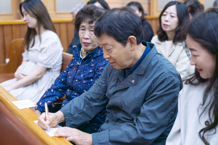 YTo1NDp7czo4OiJGaWxlTmFtZSI7czo0MDoiODIzZWZjMTEtOGMzYS00ZjYxLWFjMTEtY2YwNTZiODczYWIyLmpwZyI7czoxMjoiRmlsZURhdGVUaW1lIjtpOjE3NjIyNDU4NjY7czo4OiJGaWxlU2l6ZSI7aToxODE1NjU3O3M6ODoiRmlsZVR5cGUiO2k6MjtzOjg6Ik1pbWVUeXBlIjtzOjEwOiJpbWFnZS9qcGVnIjtzOjEzOiJTZWN0aW9uc0ZvdW5kIjtzOjMwOiJBTllfVEFHLCBJRkQwLCBUSFVNQk5BSUwsIEVYSUYiO3M6ODoiQ09NUFVURUQiO2E6ODp7czo0OiJodG1sIjtzOjI2OiJ3aWR0aD0iMTk4OCIgaGVpZ2h0PSIxMzI1IiI7czo2OiJIZWlnaHQiO2k6MTMyNTtzOjU6IldpZHRoIjtpOjE5ODg7czo3OiJJc0NvbG9yIjtpOjE7czoxNzoiQnl0ZU9yZGVyTW90b3JvbGEiO2k6MDtzOjE1OiJBcGVydHVyZUZOdW1iZXIiO3M6NToiZi8yLjgiO3M6MTg6IlRodW1ibmFpbC5GaWxlVHlwZSI7aToyO3M6MTg6IlRodW1ibmFpbC5NaW1lVHlwZSI7czoxMDoiaW1hZ2UvanBlZyI7fXM6NDoiTWFrZSI7czo0OiJTT05ZIjtzOjU6Ik1vZGVsIjtzOjk6IklMQ0UtN1JNMyI7czoxMToiWFJlc29sdXRpb24iO3M6NToiMjQwLzEiO3M6MTE6IllSZXNvbHV0aW9uIjtzOjU6IjI0MC8xIjtzOjE0OiJSZXNvbHV0aW9uVW5pdCI7aToyO3M6ODoiU29mdHdhcmUiO3M6NTA6IkFkb2JlIFBob3Rvc2hvcCBMaWdodHJvb20gQ2xhc3NpYyAxNS4wIChNYWNpbnRvc2gpIjtzOjg6IkRhdGVUaW1lIjtzOjE5OiIyMDI1OjExOjA0IDE3OjQzOjQ0IjtzOjE2OiJFeGlmX0lGRF9Qb2ludGVyIjtpOjIxNDtzOjk6IlRIVU1CTkFJTCI7YTo2OntzOjExOiJDb21wcmVzc2lvbiI7aTo2O3M6MTE6IlhSZXNvbHV0aW9uIjtzOjQ6IjcyLzEiO3M6MTE6IllSZXNvbHV0aW9uIjtzOjQ6IjcyLzEiO3M6MTQ6IlJlc29sdXRpb25Vbml0IjtpOjI7czoyMToiSlBFR0ludGVyY2hhbmdlRm9ybWF0IjtpOjk3NjtzOjI3OiJKUEVHSW50ZXJjaGFuZ2VGb3JtYXRMZW5ndGgiO2k6MTg3NDY7fXM6MTI6IkV4cG9zdXJlVGltZSI7czo1OiIxLzIwMCI7czo3OiJGTnVtYmVyIjtzOjU6IjI4LzEwIjtzOjE1OiJFeHBvc3VyZVByb2dyYW0iO2k6MTtzOjE1OiJJU09TcGVlZFJhdGluZ3MiO2k6NjQwO3M6MTk6IlVuZGVmaW5lZFRhZzoweDg4MzAiO2k6MjtzOjE5OiJVbmRlZmluZWRUYWc6MHg4ODMyIjtpOjY0MDtzOjExOiJFeGlmVmVyc2lvbiI7czo0OiIwMjMxIjtzOjE2OiJEYXRlVGltZU9yaWdpbmFsIjtzOjE5OiIyMDI1OjEwOjI2IDEwOjMyOjI5IjtzOjE3OiJEYXRlVGltZURpZ2l0aXplZCI7czoxOToiMjAyNToxMDoyNiAxMDozMjoyOSI7czoxOToiVW5kZWZpbmVkVGFnOjB4OTAxMCI7czo2OiIrMDk6MDAiO3M6MTk6IlVuZGVmaW5lZFRhZzoweDkwMTEiO3M6NjoiKzA5OjAwIjtzOjE5OiJVbmRlZmluZWRUYWc6MHg5MDEyIjtzOjY6IiswOTowMCI7czoxNzoiU2h1dHRlclNwZWVkVmFsdWUiO3M6MTU6Ijc2NDM4NTYvMTAwMDAwMCI7czoxMzoiQXBlcnR1cmVWYWx1ZSI7czoxNToiMjk3MDg1NC8xMDAwMDAwIjtzOjE1OiJCcmlnaHRuZXNzVmFsdWUiO3M6OToiMjQ1NC8yNTYwIjtzOjE3OiJFeHBvc3VyZUJpYXNWYWx1ZSI7czo0OiIwLzEwIjtzOjE2OiJNYXhBcGVydHVyZVZhbHVlIjtzOjc6Ijc2MC8yNTYiO3M6MTI6Ik1ldGVyaW5nTW9kZSI7aTo1O3M6MTE6IkxpZ2h0U291cmNlIjtpOjA7czo1OiJGbGFzaCI7aToxNjtzOjExOiJGb2NhbExlbmd0aCI7czo2OiI1MTAvMTAiO3M6MTA6IkNvbG9yU3BhY2UiO2k6NjU1MzU7czoyMToiRm9jYWxQbGFuZVhSZXNvbHV0aW9uIjtzOjE0OiI3MDkyNDEzNC8zMjc2OCI7czoyMToiRm9jYWxQbGFuZVlSZXNvbHV0aW9uIjtzOjE0OiI3MDkyNDEzNC8zMjc2OCI7czoyNDoiRm9jYWxQbGFuZVJlc29sdXRpb25Vbml0IjtpOjM7czoxMDoiRmlsZVNvdXJjZSI7czoxOiIDIjtzOjk6IlNjZW5lVHlwZSI7czoxOiIBIjtzOjE0OiJDdXN0b21SZW5kZXJlZCI7aTowO3M6MTI6IkV4cG9zdXJlTW9kZSI7aToxO3M6MTI6IldoaXRlQmFsYW5jZSI7aTowO3M6MTY6IkRpZ2l0YWxab29tUmF0aW8iO3M6NToiMTYvMTYiO3M6MjE6IkZvY2FsTGVuZ3RoSW4zNW1tRmlsbSI7aTo1MTtzOjE2OiJTY2VuZUNhcHR1cmVUeXBlIjtpOjA7czo4OiJDb250cmFzdCI7aTowO3M6MTA6IlNhdHVyYXRpb24iO2k6MDtzOjk6IlNoYXJwbmVzcyI7aTowO3M6MTk6IlVuZGVmaW5lZFRhZzoweEE0MzIiO2E6NDp7aTowO3M6NjoiMjQwLzEwIjtpOjE7czo2OiI3MDAvMTAiO2k6MjtzOjU6IjI4LzEwIjtpOjM7czo1OiIyOC8xMCI7fXM6MTk6IlVuZGVmaW5lZFRhZzoweEE0MzQiO3M6MjE6IkZFIDI0LTcwbW0gRjIuOCBHTSBJSSI7fQ==