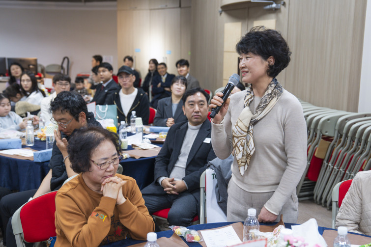 YTo1ODp7czo4OiJGaWxlTmFtZSI7czo0MDoiODI4N2QwMzMtNjBkNC00MGZlLWExYmItYjg4ZmMyMmY1NzRkLmpwZyI7czoxMjoiRmlsZURhdGVUaW1lIjtpOjE3NzE5MDU4MjU7czo4OiJGaWxlU2l6ZSI7aToxNzM2NzE4O3M6ODoiRmlsZVR5cGUiO2k6MjtzOjg6Ik1pbWVUeXBlIjtzOjEwOiJpbWFnZS9qcGVnIjtzOjEzOiJTZWN0aW9uc0ZvdW5kIjtzOjMwOiJBTllfVEFHLCBJRkQwLCBUSFVNQk5BSUwsIEVYSUYiO3M6ODoiQ09NUFVURUQiO2E6OTp7czo0OiJodG1sIjtzOjI2OiJ3aWR0aD0iMTY3MiIgaGVpZ2h0PSIxMTE1IiI7czo2OiJIZWlnaHQiO2k6MTExNTtzOjU6IldpZHRoIjtpOjE2NzI7czo3OiJJc0NvbG9yIjtpOjE7czoxNzoiQnl0ZU9yZGVyTW90b3JvbGEiO2k6MDtzOjE1OiJBcGVydHVyZUZOdW1iZXIiO3M6NToiZi8zLjIiO3M6OToiQ29weXJpZ2h0IjtzOjQ6IllBQkMiO3M6MTg6IlRodW1ibmFpbC5GaWxlVHlwZSI7aToyO3M6MTg6IlRodW1ibmFpbC5NaW1lVHlwZSI7czoxMDoiaW1hZ2UvanBlZyI7fXM6NDoiTWFrZSI7czo0OiJTT05ZIjtzOjU6Ik1vZGVsIjtzOjg6IklMQ0UtN000IjtzOjExOiJYUmVzb2x1dGlvbiI7czo1OiIyNDAvMSI7czoxMToiWVJlc29sdXRpb24iO3M6NToiMjQwLzEiO3M6MTQ6IlJlc29sdXRpb25Vbml0IjtpOjI7czo4OiJTb2Z0d2FyZSI7czo1MjoiQWRvYmUgUGhvdG9zaG9wIExpZ2h0cm9vbSBDbGFzc2ljIDE1LjEuMSAoTWFjaW50b3NoKSI7czo4OiJEYXRlVGltZSI7czoxOToiMjAyNjowMjoyNCAxMjo1OTo0MSI7czo2OiJBcnRpc3QiO3M6NzoiWUFCQ19TRyI7czo5OiJDb3B5cmlnaHQiO3M6NDoiWUFCQyI7czoxNjoiRXhpZl9JRkRfUG9pbnRlciI7aToyNTQ7czo5OiJUSFVNQk5BSUwiO2E6Njp7czoxMToiQ29tcHJlc3Npb24iO2k6NjtzOjExOiJYUmVzb2x1dGlvbiI7czo0OiI3Mi8xIjtzOjExOiJZUmVzb2x1dGlvbiI7czo0OiI3Mi8xIjtzOjE0OiJSZXNvbHV0aW9uVW5pdCI7aToyO3M6MjE6IkpQRUdJbnRlcmNoYW5nZUZvcm1hdCI7aToxMDQwO3M6Mjc6IkpQRUdJbnRlcmNoYW5nZUZvcm1hdExlbmd0aCI7aToxODE2Mzt9czoxMjoiRXhwb3N1cmVUaW1lIjtzOjQ6IjEvNjAiO3M6NzoiRk51bWJlciI7czo1OiIzMi8xMCI7czoxNToiRXhwb3N1cmVQcm9ncmFtIjtpOjE7czoxNToiSVNPU3BlZWRSYXRpbmdzIjtpOjI1MDtzOjE5OiJVbmRlZmluZWRUYWc6MHg4ODMwIjtpOjI7czoxOToiVW5kZWZpbmVkVGFnOjB4ODgzMiI7aToyNTA7czoxMToiRXhpZlZlcnNpb24iO3M6NDoiMDIzMiI7czoxNjoiRGF0ZVRpbWVPcmlnaW5hbCI7czoxOToiMjAyNjowMjoyMiAxMzo0MDoxNCI7czoxNzoiRGF0ZVRpbWVEaWdpdGl6ZWQiO3M6MTk6IjIwMjY6MDI6MjIgMTM6NDA6MTQiO3M6MTk6IlVuZGVmaW5lZFRhZzoweDkwMTAiO3M6NjoiKzA5OjAwIjtzOjE5OiJVbmRlZmluZWRUYWc6MHg5MDExIjtzOjY6IiswOTowMCI7czoxOToiVW5kZWZpbmVkVGFnOjB4OTAxMiI7czo2OiIrMDk6MDAiO3M6MTc6IlNodXR0ZXJTcGVlZFZhbHVlIjtzOjE1OiI1OTA2ODkxLzEwMDAwMDAiO3M6MTM6IkFwZXJ0dXJlVmFsdWUiO3M6MTU6IjMzNTYxNDQvMTAwMDAwMCI7czoxNToiQnJpZ2h0bmVzc1ZhbHVlIjtzOjk6IjU4NzQvMjU2MCI7czoxNzoiRXhwb3N1cmVCaWFzVmFsdWUiO3M6NDoiMC8xMCI7czoxNjoiTWF4QXBlcnR1cmVWYWx1ZSI7czo3OiI3NjAvMjU2IjtzOjEyOiJNZXRlcmluZ01vZGUiO2k6NTtzOjExOiJMaWdodFNvdXJjZSI7aTowO3M6NToiRmxhc2giO2k6MTM7czoxMToiRm9jYWxMZW5ndGgiO3M6NjoiNDMwLzEwIjtzOjE4OiJTdWJTZWNUaW1lT3JpZ2luYWwiO3M6MzoiODM4IjtzOjE5OiJTdWJTZWNUaW1lRGlnaXRpemVkIjtzOjM6IjgzOCI7czoxMDoiQ29sb3JTcGFjZSI7aTo2NTUzNTtzOjIxOiJGb2NhbFBsYW5lWFJlc29sdXRpb24iO3M6MTQ6IjY0NDQ5MzM5LzMyNzY4IjtzOjIxOiJGb2NhbFBsYW5lWVJlc29sdXRpb24iO3M6MTQ6IjY0NDQ5MzM5LzMyNzY4IjtzOjI0OiJGb2NhbFBsYW5lUmVzb2x1dGlvblVuaXQiO2k6MztzOjEwOiJGaWxlU291cmNlIjtzOjE6IgMiO3M6OToiU2NlbmVUeXBlIjtzOjE6IgEiO3M6MTQ6IkN1c3RvbVJlbmRlcmVkIjtpOjA7czoxMjoiRXhwb3N1cmVNb2RlIjtpOjE7czoxMjoiV2hpdGVCYWxhbmNlIjtpOjE7czoxNjoiRGlnaXRhbFpvb21SYXRpbyI7czo1OiIxNi8xNiI7czoyMToiRm9jYWxMZW5ndGhJbjM1bW1GaWxtIjtpOjQzO3M6MTY6IlNjZW5lQ2FwdHVyZVR5cGUiO2k6MDtzOjg6IkNvbnRyYXN0IjtpOjA7czoxMDoiU2F0dXJhdGlvbiI7aTowO3M6OToiU2hhcnBuZXNzIjtpOjA7czoxOToiVW5kZWZpbmVkVGFnOjB4QTQzMiI7YTo0OntpOjA7czo2OiIyNDAvMTAiO2k6MTtzOjY6IjcwMC8xMCI7aToyO3M6NToiMjgvMTAiO2k6MztzOjU6IjI4LzEwIjt9czoxOToiVW5kZWZpbmVkVGFnOjB4QTQzNCI7czoyMToiRkUgMjQtNzBtbSBGMi44IEdNIElJIjt9