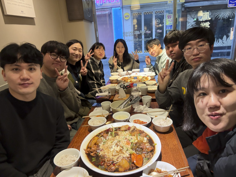 YTo0Njp7czo4OiJGaWxlTmFtZSI7czo0MDoiODVlZGZmNGQtM2I3NS00NDhhLWE1NTktM2RmYjI2NGZmYzllLmpwZyI7czoxMjoiRmlsZURhdGVUaW1lIjtpOjE3NDIyNTk0Mjk7czo4OiJGaWxlU2l6ZSI7aTo2Mzc2ODM7czo4OiJGaWxlVHlwZSI7aToyO3M6ODoiTWltZVR5cGUiO3M6MTA6ImltYWdlL2pwZWciO3M6MTM6IlNlY3Rpb25zRm91bmQiO3M6MzA6IkFOWV9UQUcsIElGRDAsIFRIVU1CTkFJTCwgRVhJRiI7czo4OiJDT01QVVRFRCI7YTo4OntzOjQ6Imh0bWwiO3M6MjU6IndpZHRoPSIxMDA4IiBoZWlnaHQ9Ijc1NiIiO3M6NjoiSGVpZ2h0IjtpOjc1NjtzOjU6IldpZHRoIjtpOjEwMDg7czo3OiJJc0NvbG9yIjtpOjE7czoxNzoiQnl0ZU9yZGVyTW90b3JvbGEiO2k6MDtzOjE1OiJBcGVydHVyZUZOdW1iZXIiO3M6NToiZi8xLjkiO3M6MTg6IlRodW1ibmFpbC5GaWxlVHlwZSI7aToyO3M6MTg6IlRodW1ibmFpbC5NaW1lVHlwZSI7czoxMDoiaW1hZ2UvanBlZyI7fXM6NDoiTWFrZSI7czo1OiJBcHBsZSI7czo1OiJNb2RlbCI7czoxMzoiaVBob25lIDE2IFBybyI7czoxMToiWFJlc29sdXRpb24iO3M6NToiMjQwLzEiO3M6MTE6IllSZXNvbHV0aW9uIjtzOjU6IjI0MC8xIjtzOjE0OiJSZXNvbHV0aW9uVW5pdCI7aToyO3M6ODoiU29mdHdhcmUiO3M6NTA6IkFkb2JlIFBob3Rvc2hvcCBMaWdodHJvb20gQ2xhc3NpYyAxNC4yIChNYWNpbnRvc2gpIjtzOjg6IkRhdGVUaW1lIjtzOjE5OiIyMDI1OjAzOjE4IDA5OjU2OjUyIjtzOjE2OiJFeGlmX0lGRF9Qb2ludGVyIjtpOjIxODtzOjk6IlRIVU1CTkFJTCI7YTo2OntzOjExOiJDb21wcmVzc2lvbiI7aTo2O3M6MTE6IlhSZXNvbHV0aW9uIjtzOjQ6IjcyLzEiO3M6MTE6IllSZXNvbHV0aW9uIjtzOjQ6IjcyLzEiO3M6MTQ6IlJlc29sdXRpb25Vbml0IjtpOjI7czoyMToiSlBFR0ludGVyY2hhbmdlRm9ybWF0IjtpOjg5NDtzOjI3OiJKUEVHSW50ZXJjaGFuZ2VGb3JtYXRMZW5ndGgiO2k6MjEzNjI7fXM6MTI6IkV4cG9zdXJlVGltZSI7czo0OiIxLzQwIjtzOjc6IkZOdW1iZXIiO3M6NToiMTkvMTAiO3M6MTU6IkV4cG9zdXJlUHJvZ3JhbSI7aToyO3M6MTU6IklTT1NwZWVkUmF0aW5ncyI7aToyMDA7czoxMToiRXhpZlZlcnNpb24iO3M6NDoiMDIzMiI7czoxNjoiRGF0ZVRpbWVPcmlnaW5hbCI7czoxOToiMjAyNTowMzoxNiAxODowNTo0MSI7czoxNzoiRGF0ZVRpbWVEaWdpdGl6ZWQiO3M6MTk6IjIwMjU6MDM6MTYgMTg6MDU6NDEiO3M6MTk6IlVuZGVmaW5lZFRhZzoweDkwMTAiO3M6NjoiKzA5OjAwIjtzOjE5OiJVbmRlZmluZWRUYWc6MHg5MDExIjtzOjY6IiswOTowMCI7czoxOToiVW5kZWZpbmVkVGFnOjB4OTAxMiI7czo2OiIrMDk6MDAiO3M6MTc6IlNodXR0ZXJTcGVlZFZhbHVlIjtzOjE1OiI1MzIxOTI4LzEwMDAwMDAiO3M6MTM6IkFwZXJ0dXJlVmFsdWUiO3M6MTU6IjE4NTE5OTkvMTAwMDAwMCI7czoxNToiQnJpZ2h0bmVzc1ZhbHVlIjtzOjExOiI4NTQzOC80NDExNyI7czoxNzoiRXhwb3N1cmVCaWFzVmFsdWUiO3M6MzoiMC8xIjtzOjEyOiJNZXRlcmluZ01vZGUiO2k6NTtzOjU6IkZsYXNoIjtpOjE2O3M6MTE6IkZvY2FsTGVuZ3RoIjtzOjEzOiI0Njk4NjUvMTc0NjcxIjtzOjE1OiJTdWJqZWN0TG9jYXRpb24iO2E6NDp7aTowO2k6MzYxOTtpOjE7aToxNzAwO2k6MjtpOjY5MztpOjM7aTo2OTI7fXM6MTg6IlN1YlNlY1RpbWVPcmlnaW5hbCI7czozOiI1MzUiO3M6MTk6IlN1YlNlY1RpbWVEaWdpdGl6ZWQiO3M6MzoiNTM1IjtzOjEwOiJDb2xvclNwYWNlIjtpOjY1NTM1O3M6MTM6IlNlbnNpbmdNZXRob2QiO2k6MjtzOjk6IlNjZW5lVHlwZSI7czoxOiIBIjtzOjEyOiJFeHBvc3VyZU1vZGUiO2k6MDtzOjEyOiJXaGl0ZUJhbGFuY2UiO2k6MDtzOjIxOiJGb2NhbExlbmd0aEluMzVtbUZpbG0iO2k6MjM7czoxNjoiU2NlbmVDYXB0dXJlVHlwZSI7aTowO3M6MTk6IlVuZGVmaW5lZFRhZzoweEE0MzIiO2E6NDp7aTowO3M6MTM6IjQ2OTg2NS8xNzQ2NzEiO2k6MTtzOjEzOiI0Njk4NjUvMTc0NjcxIjtpOjI7czo1OiIxOS8xMCI7aTozO3M6NToiMTkvMTAiO31zOjE5OiJVbmRlZmluZWRUYWc6MHhBNDMzIjtzOjU6IkFwcGxlIjtzOjE5OiJVbmRlZmluZWRUYWc6MHhBNDM0IjtzOjQ5OiJpUGhvbmUgMTYgUHJvIGZyb250IFRydWVEZXB0aCBjYW1lcmEgMi42OW1tIGYvMS45Ijt9