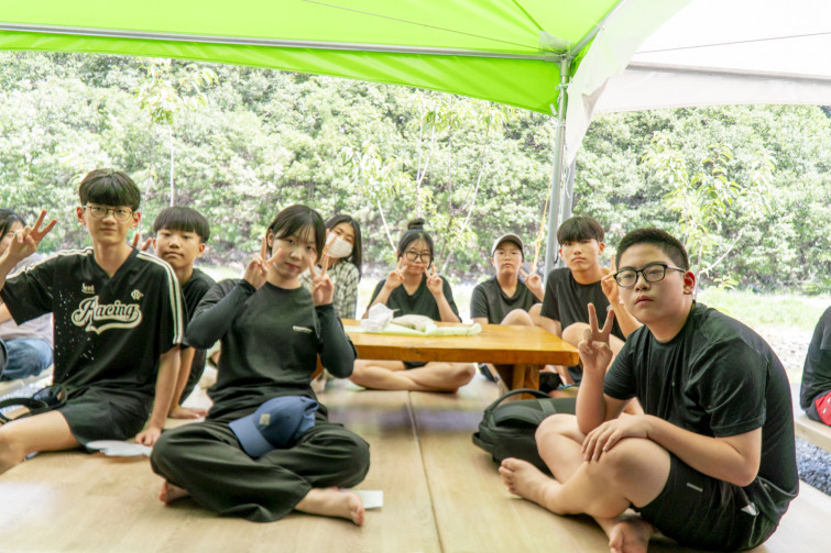 YTo1NDp7czo4OiJGaWxlTmFtZSI7czo0MDoiODY2NjZkODUtMWYzNi00NjIxLWI5MmItNzU1Nzc5NThmYmZmLmpwZyI7czoxMjoiRmlsZURhdGVUaW1lIjtpOjE3NTM3NjYwODE7czo4OiJGaWxlU2l6ZSI7aToxMzMxMDA2O3M6ODoiRmlsZVR5cGUiO2k6MjtzOjg6Ik1pbWVUeXBlIjtzOjEwOiJpbWFnZS9qcGVnIjtzOjEzOiJTZWN0aW9uc0ZvdW5kIjtzOjMwOiJBTllfVEFHLCBJRkQwLCBUSFVNQk5BSUwsIEVYSUYiO3M6ODoiQ09NUFVURUQiO2E6ODp7czo0OiJodG1sIjtzOjI1OiJ3aWR0aD0iMTQ3OSIgaGVpZ2h0PSI5ODYiIjtzOjY6IkhlaWdodCI7aTo5ODY7czo1OiJXaWR0aCI7aToxNDc5O3M6NzoiSXNDb2xvciI7aToxO3M6MTc6IkJ5dGVPcmRlck1vdG9yb2xhIjtpOjA7czoxNToiQXBlcnR1cmVGTnVtYmVyIjtzOjU6ImYvNC4wIjtzOjE4OiJUaHVtYm5haWwuRmlsZVR5cGUiO2k6MjtzOjE4OiJUaHVtYm5haWwuTWltZVR5cGUiO3M6MTA6ImltYWdlL2pwZWciO31zOjQ6Ik1ha2UiO3M6NDoiU09OWSI7czo1OiJNb2RlbCI7czo5OiJJTENFLTY1MDAiO3M6MTE6IlhSZXNvbHV0aW9uIjtzOjU6IjI0MC8xIjtzOjExOiJZUmVzb2x1dGlvbiI7czo1OiIyNDAvMSI7czoxNDoiUmVzb2x1dGlvblVuaXQiO2k6MjtzOjg6IlNvZnR3YXJlIjtzOjUwOiJBZG9iZSBQaG90b3Nob3AgTGlnaHRyb29tIENsYXNzaWMgMTQuNCAoTWFjaW50b3NoKSI7czo4OiJEYXRlVGltZSI7czoxOToiMjAyNTowNzoyOSAxNDoxNDoxNSI7czoxNjoiRXhpZl9JRkRfUG9pbnRlciI7aToyMTQ7czo5OiJUSFVNQk5BSUwiO2E6Njp7czoxMToiQ29tcHJlc3Npb24iO2k6NjtzOjExOiJYUmVzb2x1dGlvbiI7czo0OiI3Mi8xIjtzOjExOiJZUmVzb2x1dGlvbiI7czo0OiI3Mi8xIjtzOjE0OiJSZXNvbHV0aW9uVW5pdCI7aToyO3M6MjE6IkpQRUdJbnRlcmNoYW5nZUZvcm1hdCI7aTo5Nzg7czoyNzoiSlBFR0ludGVyY2hhbmdlRm9ybWF0TGVuZ3RoIjtpOjIwNDg5O31zOjEyOiJFeHBvc3VyZVRpbWUiO3M6NToiMS8yMDAiO3M6NzoiRk51bWJlciI7czozOiI0LzEiO3M6MTU6IkV4cG9zdXJlUHJvZ3JhbSI7aToxO3M6MTU6IklTT1NwZWVkUmF0aW5ncyI7aToxMDA7czoxOToiVW5kZWZpbmVkVGFnOjB4ODgzMCI7aToyO3M6MTk6IlVuZGVmaW5lZFRhZzoweDg4MzIiO2k6MTAwO3M6MTE6IkV4aWZWZXJzaW9uIjtzOjQ6IjAyMzEiO3M6MTY6IkRhdGVUaW1lT3JpZ2luYWwiO3M6MTk6IjIwMjU6MDc6MjYgMTE6MzA6MDYiO3M6MTc6IkRhdGVUaW1lRGlnaXRpemVkIjtzOjE5OiIyMDI1OjA3OjI2IDExOjMwOjA2IjtzOjE5OiJVbmRlZmluZWRUYWc6MHg5MDEwIjtzOjY6IiswOTowMCI7czoxOToiVW5kZWZpbmVkVGFnOjB4OTAxMSI7czo2OiIrMTA6MDAiO3M6MTk6IlVuZGVmaW5lZFRhZzoweDkwMTIiO3M6NjoiKzEwOjAwIjtzOjE3OiJTaHV0dGVyU3BlZWRWYWx1ZSI7czoxNToiNzY0Mzg1Ni8xMDAwMDAwIjtzOjEzOiJBcGVydHVyZVZhbHVlIjtzOjM6IjQvMSI7czoxNToiQnJpZ2h0bmVzc1ZhbHVlIjtzOjEwOiIxNzExNC8yNTYwIjtzOjE3OiJFeHBvc3VyZUJpYXNWYWx1ZSI7czo0OiIwLzEwIjtzOjE2OiJNYXhBcGVydHVyZVZhbHVlIjtzOjg6IjEwMjQvMjU2IjtzOjEyOiJNZXRlcmluZ01vZGUiO2k6NTtzOjExOiJMaWdodFNvdXJjZSI7aTowO3M6NToiRmxhc2giO2k6MTY7czoxMToiRm9jYWxMZW5ndGgiO3M6NjoiMTgwLzEwIjtzOjEwOiJDb2xvclNwYWNlIjtpOjY1NTM1O3M6MjE6IkZvY2FsUGxhbmVYUmVzb2x1dGlvbiI7czoxNDoiODM2NjI5NzkvMzI3NjgiO3M6MjE6IkZvY2FsUGxhbmVZUmVzb2x1dGlvbiI7czoxNDoiODM2NjI5NzkvMzI3NjgiO3M6MjQ6IkZvY2FsUGxhbmVSZXNvbHV0aW9uVW5pdCI7aTozO3M6MTA6IkZpbGVTb3VyY2UiO3M6MToiAyI7czo5OiJTY2VuZVR5cGUiO3M6MToiASI7czoxNDoiQ3VzdG9tUmVuZGVyZWQiO2k6MDtzOjEyOiJFeHBvc3VyZU1vZGUiO2k6MTtzOjEyOiJXaGl0ZUJhbGFuY2UiO2k6MDtzOjE2OiJEaWdpdGFsWm9vbVJhdGlvIjtzOjU6IjE2LzE2IjtzOjIxOiJGb2NhbExlbmd0aEluMzVtbUZpbG0iO2k6Mjc7czoxNjoiU2NlbmVDYXB0dXJlVHlwZSI7aTowO3M6ODoiQ29udHJhc3QiO2k6MDtzOjEwOiJTYXR1cmF0aW9uIjtpOjA7czo5OiJTaGFycG5lc3MiO2k6MDtzOjE5OiJVbmRlZmluZWRUYWc6MHhBNDMyIjthOjQ6e2k6MDtzOjY6IjE4MC8xMCI7aToxO3M6NzoiMTA1MC8xMCI7aToyO3M6NToiNDAvMTAiO2k6MztzOjU6IjQwLzEwIjt9czoxOToiVW5kZWZpbmVkVGFnOjB4QTQzNCI7czoyMjoiRSBQWiAxOC0xMDVtbSBGNCBHIE9TUyI7fQ==