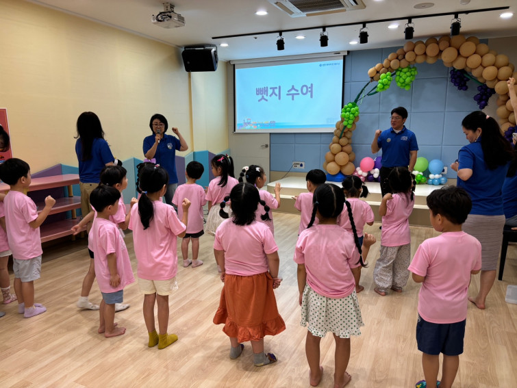 YToxNDp7czo4OiJGaWxlTmFtZSI7czo0MDoiODcyZWU5ZDAtNDQ2YS00ZDgwLWIxMWYtZTY2NmVmOGIyNzFlLmpwZyI7czoxMjoiRmlsZURhdGVUaW1lIjtpOjE3MjI3MzY5OTc7czo4OiJGaWxlU2l6ZSI7aTo1MTE1ODc7czo4OiJGaWxlVHlwZSI7aToyO3M6ODoiTWltZVR5cGUiO3M6MTA6ImltYWdlL2pwZWciO3M6MTM6IlNlY3Rpb25zRm91bmQiO3M6MTk6IkFOWV9UQUcsIElGRDAsIEVYSUYiO3M6ODoiQ09NUFVURUQiO2E6NTp7czo0OiJodG1sIjtzOjI2OiJ3aWR0aD0iMTQ0MCIgaGVpZ2h0PSIxMDgxIiI7czo2OiJIZWlnaHQiO2k6MTA4MTtzOjU6IldpZHRoIjtpOjE0NDA7czo3OiJJc0NvbG9yIjtpOjE7czoxNzoiQnl0ZU9yZGVyTW90b3JvbGEiO2k6MTt9czoxMToiT3JpZW50YXRpb24iO2k6MTtzOjExOiJYUmVzb2x1dGlvbiI7czo0OiI3Mi8xIjtzOjExOiJZUmVzb2x1dGlvbiI7czo0OiI3Mi8xIjtzOjE0OiJSZXNvbHV0aW9uVW5pdCI7aToyO3M6MTY6IkV4aWZfSUZEX1BvaW50ZXIiO2k6OTA7czoxNDoiRXhpZkltYWdlV2lkdGgiO2k6MTQ0MDtzOjE1OiJFeGlmSW1hZ2VMZW5ndGgiO2k6MTA4MTt9