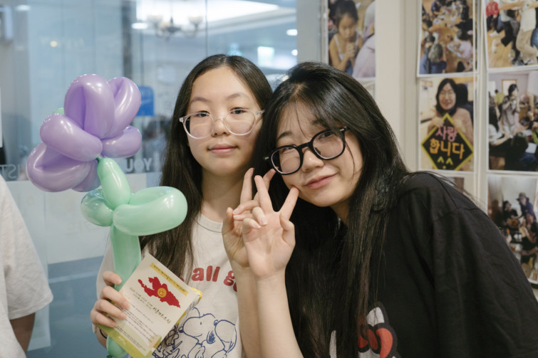 YTo1NDp7czo4OiJGaWxlTmFtZSI7czo0MDoiODc5YmVkNTItZjE1NC00Zjk1LTljNWYtZWQ0N2E0OWUzMWE3LmpwZyI7czoxMjoiRmlsZURhdGVUaW1lIjtpOjE3NDkzNjkxNDI7czo4OiJGaWxlU2l6ZSI7aTo5MjI5ODU7czo4OiJGaWxlVHlwZSI7aToyO3M6ODoiTWltZVR5cGUiO3M6MTA6ImltYWdlL2pwZWciO3M6MTM6IlNlY3Rpb25zRm91bmQiO3M6MzA6IkFOWV9UQUcsIElGRDAsIFRIVU1CTkFJTCwgRVhJRiI7czo4OiJDT01QVVRFRCI7YTo4OntzOjQ6Imh0bWwiO3M6MjY6IndpZHRoPSIxNTAwIiBoZWlnaHQ9IjEwMDAiIjtzOjY6IkhlaWdodCI7aToxMDAwO3M6NToiV2lkdGgiO2k6MTUwMDtzOjc6IklzQ29sb3IiO2k6MTtzOjE3OiJCeXRlT3JkZXJNb3Rvcm9sYSI7aTowO3M6MTU6IkFwZXJ0dXJlRk51bWJlciI7czo1OiJmLzIuOCI7czoxODoiVGh1bWJuYWlsLkZpbGVUeXBlIjtpOjI7czoxODoiVGh1bWJuYWlsLk1pbWVUeXBlIjtzOjEwOiJpbWFnZS9qcGVnIjt9czo0OiJNYWtlIjtzOjQ6IlNPTlkiO3M6NToiTW9kZWwiO3M6OToiSUxDRS02NDAwIjtzOjExOiJYUmVzb2x1dGlvbiI7czo1OiIyNDAvMSI7czoxMToiWVJlc29sdXRpb24iO3M6NToiMjQwLzEiO3M6MTQ6IlJlc29sdXRpb25Vbml0IjtpOjI7czo4OiJTb2Z0d2FyZSI7czo1MjoiQWRvYmUgUGhvdG9zaG9wIExpZ2h0cm9vbSBDbGFzc2ljIDE0LjMuMSAoTWFjaW50b3NoKSI7czo4OiJEYXRlVGltZSI7czoxOToiMjAyNTowNjowOCAxMzo1OTozNSI7czoxNjoiRXhpZl9JRkRfUG9pbnRlciI7aToyMTY7czo5OiJUSFVNQk5BSUwiO2E6Njp7czoxMToiQ29tcHJlc3Npb24iO2k6NjtzOjExOiJYUmVzb2x1dGlvbiI7czo0OiI3Mi8xIjtzOjExOiJZUmVzb2x1dGlvbiI7czo0OiI3Mi8xIjtzOjE0OiJSZXNvbHV0aW9uVW5pdCI7aToyO3M6MjE6IkpQRUdJbnRlcmNoYW5nZUZvcm1hdCI7aTo5Nzg7czoyNzoiSlBFR0ludGVyY2hhbmdlRm9ybWF0TGVuZ3RoIjtpOjE1NjY1O31zOjEyOiJFeHBvc3VyZVRpbWUiO3M6NDoiMS85MCI7czo3OiJGTnVtYmVyIjtzOjU6IjI4LzEwIjtzOjE1OiJFeHBvc3VyZVByb2dyYW0iO2k6MTtzOjE1OiJJU09TcGVlZFJhdGluZ3MiO2k6MjAwO3M6MTk6IlVuZGVmaW5lZFRhZzoweDg4MzAiO2k6MjtzOjE5OiJVbmRlZmluZWRUYWc6MHg4ODMyIjtpOjIwMDtzOjExOiJFeGlmVmVyc2lvbiI7czo0OiIwMjMxIjtzOjE2OiJEYXRlVGltZU9yaWdpbmFsIjtzOjE5OiIyMDE5OjAyOjA0IDIyOjQ2OjAxIjtzOjE3OiJEYXRlVGltZURpZ2l0aXplZCI7czoxOToiMjAxOTowMjowNCAyMjo0NjowMSI7czoxOToiVW5kZWZpbmVkVGFnOjB4OTAxMCI7czo2OiIrMDk6MDAiO3M6MTk6IlVuZGVmaW5lZFRhZzoweDkwMTEiO3M6NjoiKzA5OjAwIjtzOjE5OiJVbmRlZmluZWRUYWc6MHg5MDEyIjtzOjY6IiswOTowMCI7czoxNzoiU2h1dHRlclNwZWVkVmFsdWUiO3M6MTU6IjY0OTE4NTMvMTAwMDAwMCI7czoxMzoiQXBlcnR1cmVWYWx1ZSI7czoxNToiMjk3MDg1NC8xMDAwMDAwIjtzOjE1OiJCcmlnaHRuZXNzVmFsdWUiO3M6OToiNDU3NC8yNTYwIjtzOjE3OiJFeHBvc3VyZUJpYXNWYWx1ZSI7czo0OiIwLzEwIjtzOjE2OiJNYXhBcGVydHVyZVZhbHVlIjtzOjc6Ijc2MC8yNTYiO3M6MTI6Ik1ldGVyaW5nTW9kZSI7aTo1O3M6MTE6IkxpZ2h0U291cmNlIjtpOjA7czo1OiJGbGFzaCI7aToxNjtzOjExOiJGb2NhbExlbmd0aCI7czo2OiIzMTAvMTAiO3M6MTA6IkNvbG9yU3BhY2UiO2k6NjU1MzU7czoyMToiRm9jYWxQbGFuZVhSZXNvbHV0aW9uIjtzOjE0OiI4MzY2Mjk3OS8zMjc2OCI7czoyMToiRm9jYWxQbGFuZVlSZXNvbHV0aW9uIjtzOjE0OiI4MzY2Mjk3OS8zMjc2OCI7czoyNDoiRm9jYWxQbGFuZVJlc29sdXRpb25Vbml0IjtpOjM7czoxMDoiRmlsZVNvdXJjZSI7czoxOiIDIjtzOjk6IlNjZW5lVHlwZSI7czoxOiIBIjtzOjE0OiJDdXN0b21SZW5kZXJlZCI7aTowO3M6MTI6IkV4cG9zdXJlTW9kZSI7aToxO3M6MTI6IldoaXRlQmFsYW5jZSI7aTowO3M6MTY6IkRpZ2l0YWxab29tUmF0aW8iO3M6NToiMTYvMTYiO3M6MjE6IkZvY2FsTGVuZ3RoSW4zNW1tRmlsbSI7aTo0NjtzOjE2OiJTY2VuZUNhcHR1cmVUeXBlIjtpOjA7czo4OiJDb250cmFzdCI7aTowO3M6MTA6IlNhdHVyYXRpb24iO2k6MDtzOjk6IlNoYXJwbmVzcyI7aTowO3M6MTk6IlVuZGVmaW5lZFRhZzoweEE0MzIiO2E6NDp7aTowO3M6NjoiMjQwLzEwIjtpOjE7czo2OiI3MDAvMTAiO2k6MjtzOjU6IjI4LzEwIjtpOjM7czo1OiIyOC8xMCI7fXM6MTk6IlVuZGVmaW5lZFRhZzoweEE0MzQiO3M6MjE6IkZFIDI0LTcwbW0gRjIuOCBHTSBJSSI7fQ==