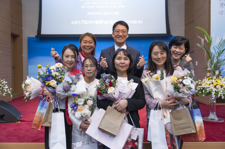 YTo2Njp7czo4OiJGaWxlTmFtZSI7czo0MDoiODgxY2Y1ZGEtYjdlZC00ZjI4LTgwYWItMzMzODU1YmMyZGE3LmpwZyI7czoxMjoiRmlsZURhdGVUaW1lIjtpOjE3NDUxMDc0ODE7czo4OiJGaWxlU2l6ZSI7aToxNDUwNTkwO3M6ODoiRmlsZVR5cGUiO2k6MjtzOjg6Ik1pbWVUeXBlIjtzOjEwOiJpbWFnZS9qcGVnIjtzOjEzOiJTZWN0aW9uc0ZvdW5kIjtzOjMwOiJBTllfVEFHLCBJRkQwLCBUSFVNQk5BSUwsIEVYSUYiO3M6ODoiQ09NUFVURUQiO2E6MTA6e3M6NDoiaHRtbCI7czoyNjoid2lkdGg9IjE3NTIiIGhlaWdodD0iMTE2OCIiO3M6NjoiSGVpZ2h0IjtpOjExNjg7czo1OiJXaWR0aCI7aToxNzUyO3M6NzoiSXNDb2xvciI7aToxO3M6MTc6IkJ5dGVPcmRlck1vdG9yb2xhIjtpOjA7czo4OiJDQ0RXaWR0aCI7czozOiI4bW0iO3M6MTU6IkFwZXJ0dXJlRk51bWJlciI7czo1OiJmLzMuMiI7czo5OiJDb3B5cmlnaHQiO3M6NDoiWUFCQyI7czoxODoiVGh1bWJuYWlsLkZpbGVUeXBlIjtpOjI7czoxODoiVGh1bWJuYWlsLk1pbWVUeXBlIjtzOjEwOiJpbWFnZS9qcGVnIjt9czoxMDoiSW1hZ2VXaWR0aCI7aToxNzUyO3M6MTE6IkltYWdlTGVuZ3RoIjtpOjExNjg7czoxMzoiQml0c1BlclNhbXBsZSI7YTozOntpOjA7aTo4O2k6MTtpOjg7aToyO2k6ODt9czoyNToiUGhvdG9tZXRyaWNJbnRlcnByZXRhdGlvbiI7aToyO3M6NDoiTWFrZSI7czo0OiJTT05ZIjtzOjU6Ik1vZGVsIjtzOjg6IklMQ0UtN000IjtzOjExOiJPcmllbnRhdGlvbiI7aToxO3M6MTU6IlNhbXBsZXNQZXJQaXhlbCI7aTozO3M6MTE6IlhSZXNvbHV0aW9uIjtzOjEzOiIyNDAwMDAwLzEwMDAwIjtzOjExOiJZUmVzb2x1dGlvbiI7czoxMzoiMjQwMDAwMC8xMDAwMCI7czoxNDoiUmVzb2x1dGlvblVuaXQiO2k6MjtzOjg6IlNvZnR3YXJlIjtzOjMyOiJBZG9iZSBQaG90b3Nob3AgMjYuMCAoTWFjaW50b3NoKSI7czo4OiJEYXRlVGltZSI7czoxOToiMjAyNTowNDoyMCAwOTowMjowOSI7czo2OiJBcnRpc3QiO3M6NzoiWUFCQ19TRyI7czo5OiJDb3B5cmlnaHQiO3M6NDoiWUFCQyI7czoxNjoiRXhpZl9JRkRfUG9pbnRlciI7aTozMDg7czo5OiJUSFVNQk5BSUwiO2E6Njp7czoxMToiQ29tcHJlc3Npb24iO2k6NjtzOjExOiJYUmVzb2x1dGlvbiI7czo0OiI3Mi8xIjtzOjExOiJZUmVzb2x1dGlvbiI7czo0OiI3Mi8xIjtzOjE0OiJSZXNvbHV0aW9uVW5pdCI7aToyO3M6MjE6IkpQRUdJbnRlcmNoYW5nZUZvcm1hdCI7aToxMTE4O3M6Mjc6IkpQRUdJbnRlcmNoYW5nZUZvcm1hdExlbmd0aCI7aTo3ODQ3O31zOjEyOiJFeHBvc3VyZVRpbWUiO3M6NDoiMS82MCI7czo3OiJGTnVtYmVyIjtzOjU6IjMyLzEwIjtzOjE1OiJFeHBvc3VyZVByb2dyYW0iO2k6MTtzOjE1OiJJU09TcGVlZFJhdGluZ3MiO2k6MTYwO3M6MTk6IlVuZGVmaW5lZFRhZzoweDg4MzAiO2k6MjtzOjE5OiJVbmRlZmluZWRUYWc6MHg4ODMyIjtpOjE2MDtzOjExOiJFeGlmVmVyc2lvbiI7czo0OiIwMjMyIjtzOjE2OiJEYXRlVGltZU9yaWdpbmFsIjtzOjE5OiIyMDI1OjA0OjE5IDE1OjIyOjU0IjtzOjE3OiJEYXRlVGltZURpZ2l0aXplZCI7czoxOToiMjAyNTowNDoxOSAxNToyMjo1NCI7czoxOToiVW5kZWZpbmVkVGFnOjB4OTAxMCI7czo2OiIrMDk6MDAiO3M6MTk6IlVuZGVmaW5lZFRhZzoweDkwMTEiO3M6NjoiKzA5OjAwIjtzOjE5OiJVbmRlZmluZWRUYWc6MHg5MDEyIjtzOjY6IiswOTowMCI7czoxNzoiU2h1dHRlclNwZWVkVmFsdWUiO3M6MTU6IjU5MDY4OTEvMTAwMDAwMCI7czoxMzoiQXBlcnR1cmVWYWx1ZSI7czoxNToiMzM1NjE0NC8xMDAwMDAwIjtzOjE1OiJCcmlnaHRuZXNzVmFsdWUiO3M6OToiNzYzNC8yNTYwIjtzOjE3OiJFeHBvc3VyZUJpYXNWYWx1ZSI7czo0OiIwLzEwIjtzOjE2OiJNYXhBcGVydHVyZVZhbHVlIjtzOjc6Ijc2MC8yNTYiO3M6MTI6Ik1ldGVyaW5nTW9kZSI7aTo1O3M6MTE6IkxpZ2h0U291cmNlIjtpOjA7czo1OiJGbGFzaCI7aToxMztzOjExOiJGb2NhbExlbmd0aCI7czo2OiIzMjAvMTAiO3M6MTg6IlN1YlNlY1RpbWVPcmlnaW5hbCI7czozOiI4ODAiO3M6MTk6IlN1YlNlY1RpbWVEaWdpdGl6ZWQiO3M6MzoiODgwIjtzOjEwOiJDb2xvclNwYWNlIjtpOjY1NTM1O3M6MTQ6IkV4aWZJbWFnZVdpZHRoIjtpOjE3NTI7czoxNToiRXhpZkltYWdlTGVuZ3RoIjtpOjExNjg7czoyMToiRm9jYWxQbGFuZVhSZXNvbHV0aW9uIjtzOjE0OiI2NDQ0OTMzOS8zMjc2OCI7czoyMToiRm9jYWxQbGFuZVlSZXNvbHV0aW9uIjtzOjE0OiI2NDQ0OTMzOS8zMjc2OCI7czoyNDoiRm9jYWxQbGFuZVJlc29sdXRpb25Vbml0IjtpOjM7czoxMDoiRmlsZVNvdXJjZSI7czoxOiIDIjtzOjk6IlNjZW5lVHlwZSI7czoxOiIBIjtzOjE0OiJDdXN0b21SZW5kZXJlZCI7aTowO3M6MTI6IkV4cG9zdXJlTW9kZSI7aToxO3M6MTI6IldoaXRlQmFsYW5jZSI7aTowO3M6MTY6IkRpZ2l0YWxab29tUmF0aW8iO3M6NToiMTYvMTYiO3M6MjE6IkZvY2FsTGVuZ3RoSW4zNW1tRmlsbSI7aTozMjtzOjE2OiJTY2VuZUNhcHR1cmVUeXBlIjtpOjA7czo4OiJDb250cmFzdCI7aTowO3M6MTA6IlNhdHVyYXRpb24iO2k6MDtzOjk6IlNoYXJwbmVzcyI7aTowO3M6MTk6IlVuZGVmaW5lZFRhZzoweEE0MzIiO2E6NDp7aTowO3M6NjoiMjQwLzEwIjtpOjE7czo2OiI3MDAvMTAiO2k6MjtzOjU6IjI4LzEwIjtpOjM7czo1OiIyOC8xMCI7fXM6MTk6IlVuZGVmaW5lZFRhZzoweEE0MzQiO3M6MjE6IkZFIDI0LTcwbW0gRjIuOCBHTSBJSSI7fQ==