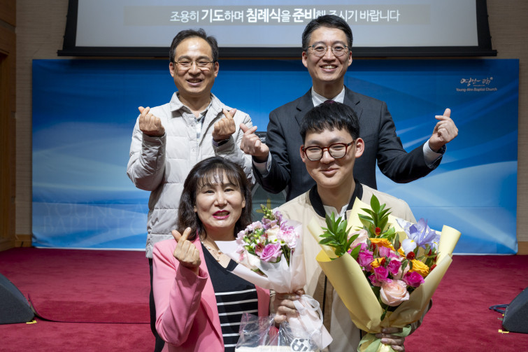 YTo1ODp7czo4OiJGaWxlTmFtZSI7czo0MDoiODg4ODMyNzYtNzczZi00MjZhLTk0M2MtMGNkYzcyOGExNTYzLmpwZyI7czoxMjoiRmlsZURhdGVUaW1lIjtpOjE3NzUzNjgyNjM7czo4OiJGaWxlU2l6ZSI7aToyMDc0NjMwO3M6ODoiRmlsZVR5cGUiO2k6MjtzOjg6Ik1pbWVUeXBlIjtzOjEwOiJpbWFnZS9qcGVnIjtzOjEzOiJTZWN0aW9uc0ZvdW5kIjtzOjMwOiJBTllfVEFHLCBJRkQwLCBUSFVNQk5BSUwsIEVYSUYiO3M6ODoiQ09NUFVURUQiO2E6OTp7czo0OiJodG1sIjtzOjI2OiJ3aWR0aD0iMjIxNCIgaGVpZ2h0PSIxNDc2IiI7czo2OiJIZWlnaHQiO2k6MTQ3NjtzOjU6IldpZHRoIjtpOjIyMTQ7czo3OiJJc0NvbG9yIjtpOjE7czoxNzoiQnl0ZU9yZGVyTW90b3JvbGEiO2k6MDtzOjE1OiJBcGVydHVyZUZOdW1iZXIiO3M6NToiZi82LjMiO3M6OToiQ29weXJpZ2h0IjtzOjQ6IllBQkMiO3M6MTg6IlRodW1ibmFpbC5GaWxlVHlwZSI7aToyO3M6MTg6IlRodW1ibmFpbC5NaW1lVHlwZSI7czoxMDoiaW1hZ2UvanBlZyI7fXM6NDoiTWFrZSI7czo0OiJTT05ZIjtzOjU6Ik1vZGVsIjtzOjg6IklMQ0UtN000IjtzOjExOiJYUmVzb2x1dGlvbiI7czo1OiIyNDAvMSI7czoxMToiWVJlc29sdXRpb24iO3M6NToiMjQwLzEiO3M6MTQ6IlJlc29sdXRpb25Vbml0IjtpOjI7czo4OiJTb2Z0d2FyZSI7czo1MDoiQWRvYmUgUGhvdG9zaG9wIExpZ2h0cm9vbSBDbGFzc2ljIDE1LjIgKE1hY2ludG9zaCkiO3M6ODoiRGF0ZVRpbWUiO3M6MTk6IjIwMjY6MDQ6MDUgMTQ6MzE6MTAiO3M6NjoiQXJ0aXN0IjtzOjc6IllBQkNfU0ciO3M6OToiQ29weXJpZ2h0IjtzOjQ6IllBQkMiO3M6MTY6IkV4aWZfSUZEX1BvaW50ZXIiO2k6MjUyO3M6OToiVEhVTUJOQUlMIjthOjY6e3M6MTE6IkNvbXByZXNzaW9uIjtpOjY7czoxMToiWFJlc29sdXRpb24iO3M6NDoiNzIvMSI7czoxMToiWVJlc29sdXRpb24iO3M6NDoiNzIvMSI7czoxNDoiUmVzb2x1dGlvblVuaXQiO2k6MjtzOjIxOiJKUEVHSW50ZXJjaGFuZ2VGb3JtYXQiO2k6MTAzODtzOjI3OiJKUEVHSW50ZXJjaGFuZ2VGb3JtYXRMZW5ndGgiO2k6MTc3ODU7fXM6MTI6IkV4cG9zdXJlVGltZSI7czo0OiIxLzYwIjtzOjc6IkZOdW1iZXIiO3M6NToiNjMvMTAiO3M6MTU6IkV4cG9zdXJlUHJvZ3JhbSI7aToxO3M6MTU6IklTT1NwZWVkUmF0aW5ncyI7aToyNTA7czoxOToiVW5kZWZpbmVkVGFnOjB4ODgzMCI7aToyO3M6MTk6IlVuZGVmaW5lZFRhZzoweDg4MzIiO2k6MjUwO3M6MTE6IkV4aWZWZXJzaW9uIjtzOjQ6IjAyMzIiO3M6MTY6IkRhdGVUaW1lT3JpZ2luYWwiO3M6MTk6IjIwMjY6MDQ6MDQgMTU6NTI6MjAiO3M6MTc6IkRhdGVUaW1lRGlnaXRpemVkIjtzOjE5OiIyMDI2OjA0OjA0IDE1OjUyOjIwIjtzOjE5OiJVbmRlZmluZWRUYWc6MHg5MDEwIjtzOjY6IiswOTowMCI7czoxOToiVW5kZWZpbmVkVGFnOjB4OTAxMSI7czo2OiIrMDk6MDAiO3M6MTk6IlVuZGVmaW5lZFRhZzoweDkwMTIiO3M6NjoiKzA5OjAwIjtzOjE3OiJTaHV0dGVyU3BlZWRWYWx1ZSI7czoxNToiNTkwNjg5MS8xMDAwMDAwIjtzOjEzOiJBcGVydHVyZVZhbHVlIjtzOjE1OiI1MzEwNzA0LzEwMDAwMDAiO3M6MTU6IkJyaWdodG5lc3NWYWx1ZSI7czo5OiI5NTI0LzI1NjAiO3M6MTc6IkV4cG9zdXJlQmlhc1ZhbHVlIjtzOjQ6IjAvMTAiO3M6MTY6Ik1heEFwZXJ0dXJlVmFsdWUiO3M6NzoiNzYwLzI1NiI7czoxMjoiTWV0ZXJpbmdNb2RlIjtpOjU7czoxMToiTGlnaHRTb3VyY2UiO2k6MDtzOjU6IkZsYXNoIjtpOjEzO3M6MTE6IkZvY2FsTGVuZ3RoIjtzOjY6IjQxMC8xMCI7czoxODoiU3ViU2VjVGltZU9yaWdpbmFsIjtzOjM6Ijg2MiI7czoxOToiU3ViU2VjVGltZURpZ2l0aXplZCI7czozOiI4NjIiO3M6MTA6IkNvbG9yU3BhY2UiO2k6NjU1MzU7czoyMToiRm9jYWxQbGFuZVhSZXNvbHV0aW9uIjtzOjE0OiI2NDQ0OTMzOS8zMjc2OCI7czoyMToiRm9jYWxQbGFuZVlSZXNvbHV0aW9uIjtzOjE0OiI2NDQ0OTMzOS8zMjc2OCI7czoyNDoiRm9jYWxQbGFuZVJlc29sdXRpb25Vbml0IjtpOjM7czoxMDoiRmlsZVNvdXJjZSI7czoxOiIDIjtzOjk6IlNjZW5lVHlwZSI7czoxOiIBIjtzOjE0OiJDdXN0b21SZW5kZXJlZCI7aTowO3M6MTI6IkV4cG9zdXJlTW9kZSI7aToxO3M6MTI6IldoaXRlQmFsYW5jZSI7aTowO3M6MTY6IkRpZ2l0YWxab29tUmF0aW8iO3M6NToiMTYvMTYiO3M6MjE6IkZvY2FsTGVuZ3RoSW4zNW1tRmlsbSI7aTo0MTtzOjE2OiJTY2VuZUNhcHR1cmVUeXBlIjtpOjA7czo4OiJDb250cmFzdCI7aTowO3M6MTA6IlNhdHVyYXRpb24iO2k6MDtzOjk6IlNoYXJwbmVzcyI7aTowO3M6MTk6IlVuZGVmaW5lZFRhZzoweEE0MzIiO2E6NDp7aTowO3M6NjoiMjQwLzEwIjtpOjE7czo2OiI3MDAvMTAiO2k6MjtzOjU6IjI4LzEwIjtpOjM7czo1OiIyOC8xMCI7fXM6MTk6IlVuZGVmaW5lZFRhZzoweEE0MzQiO3M6MjE6IkZFIDI0LTcwbW0gRjIuOCBHTSBJSSI7fQ==