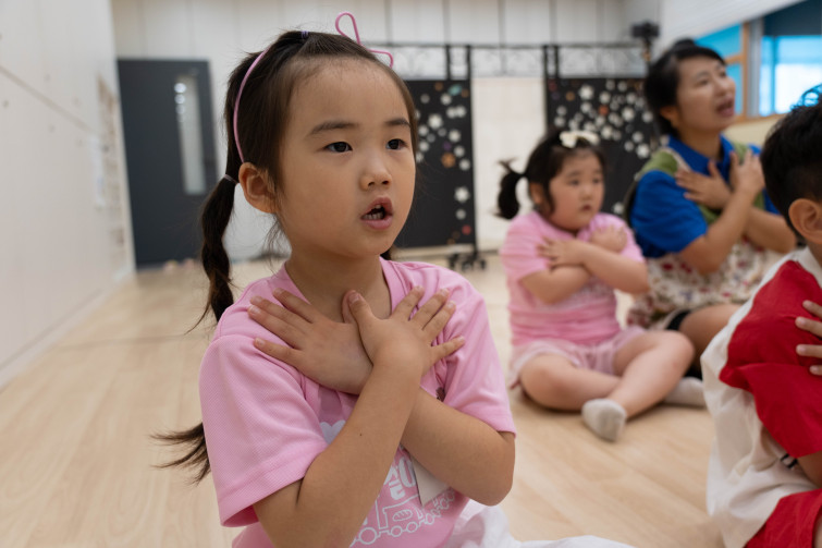 YTo1Njp7czo4OiJGaWxlTmFtZSI7czo0MDoiOGQ2MzczMmMtYzYzMC00MWFmLTk5MDctZGRmYjQ2OTQwZGQ1LmpwZyI7czoxMjoiRmlsZURhdGVUaW1lIjtpOjE3MjI3MzY5OTU7czo4OiJGaWxlU2l6ZSI7aToxOTY1NDg1O3M6ODoiRmlsZVR5cGUiO2k6MjtzOjg6Ik1pbWVUeXBlIjtzOjEwOiJpbWFnZS9qcGVnIjtzOjEzOiJTZWN0aW9uc0ZvdW5kIjtzOjMwOiJBTllfVEFHLCBJRkQwLCBUSFVNQk5BSUwsIEVYSUYiO3M6ODoiQ09NUFVURUQiO2E6ODp7czo0OiJodG1sIjtzOjI2OiJ3aWR0aD0iNzAwOCIgaGVpZ2h0PSI0NjcyIiI7czo2OiJIZWlnaHQiO2k6NDY3MjtzOjU6IldpZHRoIjtpOjcwMDg7czo3OiJJc0NvbG9yIjtpOjE7czoxNzoiQnl0ZU9yZGVyTW90b3JvbGEiO2k6MDtzOjE1OiJBcGVydHVyZUZOdW1iZXIiO3M6NToiZi80LjAiO3M6MTg6IlRodW1ibmFpbC5GaWxlVHlwZSI7aToyO3M6MTg6IlRodW1ibmFpbC5NaW1lVHlwZSI7czoxMDoiaW1hZ2UvanBlZyI7fXM6NDoiTWFrZSI7czo0OiJTT05ZIjtzOjU6Ik1vZGVsIjtzOjg6IklMQ0UtN000IjtzOjExOiJYUmVzb2x1dGlvbiI7czo0OiI5NC8xIjtzOjExOiJZUmVzb2x1dGlvbiI7czo0OiI5NC8xIjtzOjE0OiJSZXNvbHV0aW9uVW5pdCI7aTozO3M6ODoiU29mdHdhcmUiO3M6NTA6IkFkb2JlIFBob3Rvc2hvcCBMaWdodHJvb20gQ2xhc3NpYyAxMy4wLjIgKFdpbmRvd3MpIjtzOjg6IkRhdGVUaW1lIjtzOjE5OiIyMDI0OjA3OjI4IDExOjQxOjU3IjtzOjE2OiJFeGlmX0lGRF9Qb2ludGVyIjtpOjIxNDtzOjk6IlRIVU1CTkFJTCI7YTo2OntzOjExOiJDb21wcmVzc2lvbiI7aTo2O3M6MTE6IlhSZXNvbHV0aW9uIjtzOjQ6IjcyLzEiO3M6MTE6IllSZXNvbHV0aW9uIjtzOjQ6IjcyLzEiO3M6MTQ6IlJlc29sdXRpb25Vbml0IjtpOjI7czoyMToiSlBFR0ludGVyY2hhbmdlRm9ybWF0IjtpOjEwMDA7czoyNzoiSlBFR0ludGVyY2hhbmdlRm9ybWF0TGVuZ3RoIjtpOjEzMzI3O31zOjEyOiJFeHBvc3VyZVRpbWUiO3M6NToiMS8xMjUiO3M6NzoiRk51bWJlciI7czozOiI0LzEiO3M6MTU6IkV4cG9zdXJlUHJvZ3JhbSI7aToxO3M6MTU6IklTT1NwZWVkUmF0aW5ncyI7aTo4MDA7czoxOToiVW5kZWZpbmVkVGFnOjB4ODgzMCI7aToyO3M6MTk6IlVuZGVmaW5lZFRhZzoweDg4MzIiO2k6ODAwO3M6MTE6IkV4aWZWZXJzaW9uIjtzOjQ6IjAyMzIiO3M6MTY6IkRhdGVUaW1lT3JpZ2luYWwiO3M6MTk6IjIwMjQ6MDc6MjEgMTI6MTk6NTQiO3M6MTc6IkRhdGVUaW1lRGlnaXRpemVkIjtzOjE5OiIyMDI0OjA3OjIxIDEyOjE5OjU0IjtzOjE5OiJVbmRlZmluZWRUYWc6MHg5MDEwIjtzOjY6IiswOTowMCI7czoxOToiVW5kZWZpbmVkVGFnOjB4OTAxMSI7czo2OiIrMDk6MDAiO3M6MTk6IlVuZGVmaW5lZFRhZzoweDkwMTIiO3M6NjoiKzA5OjAwIjtzOjE3OiJTaHV0dGVyU3BlZWRWYWx1ZSI7czoxNToiNjk2NTc4NC8xMDAwMDAwIjtzOjEzOiJBcGVydHVyZVZhbHVlIjtzOjM6IjQvMSI7czoxNToiQnJpZ2h0bmVzc1ZhbHVlIjtzOjk6Ijg4MTQvMjU2MCI7czoxNzoiRXhwb3N1cmVCaWFzVmFsdWUiO3M6NDoiMC8xMCI7czoxNjoiTWF4QXBlcnR1cmVWYWx1ZSI7czo4OiIxMDI0LzI1NiI7czoxMjoiTWV0ZXJpbmdNb2RlIjtpOjU7czoxMToiTGlnaHRTb3VyY2UiO2k6MDtzOjU6IkZsYXNoIjtpOjE2O3M6MTE6IkZvY2FsTGVuZ3RoIjtzOjY6IjMxMC8xMCI7czoxODoiU3ViU2VjVGltZU9yaWdpbmFsIjtzOjM6IjY2MyI7czoxOToiU3ViU2VjVGltZURpZ2l0aXplZCI7czozOiI2NjMiO3M6MTA6IkNvbG9yU3BhY2UiO2k6MTtzOjIxOiJGb2NhbFBsYW5lWFJlc29sdXRpb24iO3M6MTQ6IjY0NDQ5MzM5LzMyNzY4IjtzOjIxOiJGb2NhbFBsYW5lWVJlc29sdXRpb24iO3M6MTQ6IjY0NDQ5MzM5LzMyNzY4IjtzOjI0OiJGb2NhbFBsYW5lUmVzb2x1dGlvblVuaXQiO2k6MztzOjEwOiJGaWxlU291cmNlIjtzOjE6IgMiO3M6OToiU2NlbmVUeXBlIjtzOjE6IgEiO3M6MTQ6IkN1c3RvbVJlbmRlcmVkIjtpOjA7czoxMjoiRXhwb3N1cmVNb2RlIjtpOjE7czoxMjoiV2hpdGVCYWxhbmNlIjtpOjA7czoxNjoiRGlnaXRhbFpvb21SYXRpbyI7czo1OiIxNi8xNiI7czoyMToiRm9jYWxMZW5ndGhJbjM1bW1GaWxtIjtpOjMxO3M6MTY6IlNjZW5lQ2FwdHVyZVR5cGUiO2k6MDtzOjg6IkNvbnRyYXN0IjtpOjA7czoxMDoiU2F0dXJhdGlvbiI7aTowO3M6OToiU2hhcnBuZXNzIjtpOjA7czoxOToiVW5kZWZpbmVkVGFnOjB4QTQzMiI7YTo0OntpOjA7czo2OiIyNDAvMTAiO2k6MTtzOjc6IjEwNTAvMTAiO2k6MjtzOjU6IjQwLzEwIjtpOjM7czo1OiI0MC8xMCI7fXM6MTk6IlVuZGVmaW5lZFRhZzoweEE0MzQiO3M6MjA6IkZFIDI0LTEwNW1tIEY0IEcgT1NTIjt9