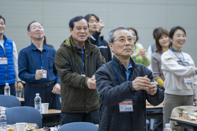 YTo1ODp7czo4OiJGaWxlTmFtZSI7czo0MDoiOGU1YmI1ODYtMDQzZC00MGI4LTgzMDQtYzUzNWQ3N2JjY2I3LmpwZyI7czoxMjoiRmlsZURhdGVUaW1lIjtpOjE3NzIzNDgzNTg7czo4OiJGaWxlU2l6ZSI7aToxMzQ0ODU2O3M6ODoiRmlsZVR5cGUiO2k6MjtzOjg6Ik1pbWVUeXBlIjtzOjEwOiJpbWFnZS9qcGVnIjtzOjEzOiJTZWN0aW9uc0ZvdW5kIjtzOjMwOiJBTllfVEFHLCBJRkQwLCBUSFVNQk5BSUwsIEVYSUYiO3M6ODoiQ09NUFVURUQiO2E6OTp7czo0OiJodG1sIjtzOjI2OiJ3aWR0aD0iMTczOSIgaGVpZ2h0PSIxMTU5IiI7czo2OiJIZWlnaHQiO2k6MTE1OTtzOjU6IldpZHRoIjtpOjE3Mzk7czo3OiJJc0NvbG9yIjtpOjE7czoxNzoiQnl0ZU9yZGVyTW90b3JvbGEiO2k6MDtzOjE1OiJBcGVydHVyZUZOdW1iZXIiO3M6NToiZi80LjAiO3M6OToiQ29weXJpZ2h0IjtzOjQ6IllBQkMiO3M6MTg6IlRodW1ibmFpbC5GaWxlVHlwZSI7aToyO3M6MTg6IlRodW1ibmFpbC5NaW1lVHlwZSI7czoxMDoiaW1hZ2UvanBlZyI7fXM6NDoiTWFrZSI7czo0OiJTT05ZIjtzOjU6Ik1vZGVsIjtzOjg6IklMQ0UtN000IjtzOjExOiJYUmVzb2x1dGlvbiI7czo1OiIyNDAvMSI7czoxMToiWVJlc29sdXRpb24iO3M6NToiMjQwLzEiO3M6MTQ6IlJlc29sdXRpb25Vbml0IjtpOjI7czo4OiJTb2Z0d2FyZSI7czo1MDoiQWRvYmUgUGhvdG9zaG9wIExpZ2h0cm9vbSBDbGFzc2ljIDE1LjIgKE1hY2ludG9zaCkiO3M6ODoiRGF0ZVRpbWUiO3M6MTk6IjIwMjY6MDM6MDEgMTI6NDE6NTQiO3M6NjoiQXJ0aXN0IjtzOjc6IllBQkNfU0ciO3M6OToiQ29weXJpZ2h0IjtzOjQ6IllBQkMiO3M6MTY6IkV4aWZfSUZEX1BvaW50ZXIiO2k6MjUyO3M6OToiVEhVTUJOQUlMIjthOjY6e3M6MTE6IkNvbXByZXNzaW9uIjtpOjY7czoxMToiWFJlc29sdXRpb24iO3M6NDoiNzIvMSI7czoxMToiWVJlc29sdXRpb24iO3M6NDoiNzIvMSI7czoxNDoiUmVzb2x1dGlvblVuaXQiO2k6MjtzOjIxOiJKUEVHSW50ZXJjaGFuZ2VGb3JtYXQiO2k6MTAzODtzOjI3OiJKUEVHSW50ZXJjaGFuZ2VGb3JtYXRMZW5ndGgiO2k6MTU4MzI7fXM6MTI6IkV4cG9zdXJlVGltZSI7czo1OiIxLzIwMCI7czo3OiJGTnVtYmVyIjtzOjM6IjQvMSI7czoxNToiRXhwb3N1cmVQcm9ncmFtIjtpOjE7czoxNToiSVNPU3BlZWRSYXRpbmdzIjtpOjgwMDtzOjE5OiJVbmRlZmluZWRUYWc6MHg4ODMwIjtpOjI7czoxOToiVW5kZWZpbmVkVGFnOjB4ODgzMiI7aTo4MDA7czoxMToiRXhpZlZlcnNpb24iO3M6NDoiMDIzMiI7czoxNjoiRGF0ZVRpbWVPcmlnaW5hbCI7czoxOToiMjAyNjowMjoyNyAxOTozNzoxMyI7czoxNzoiRGF0ZVRpbWVEaWdpdGl6ZWQiO3M6MTk6IjIwMjY6MDI6MjcgMTk6Mzc6MTMiO3M6MTk6IlVuZGVmaW5lZFRhZzoweDkwMTAiO3M6NjoiKzA5OjAwIjtzOjE5OiJVbmRlZmluZWRUYWc6MHg5MDExIjtzOjY6IiswOTowMCI7czoxOToiVW5kZWZpbmVkVGFnOjB4OTAxMiI7czo2OiIrMDk6MDAiO3M6MTc6IlNodXR0ZXJTcGVlZFZhbHVlIjtzOjE1OiI3NjQzODU2LzEwMDAwMDAiO3M6MTM6IkFwZXJ0dXJlVmFsdWUiO3M6MzoiNC8xIjtzOjE1OiJCcmlnaHRuZXNzVmFsdWUiO3M6OToiNDM0NC8yNTYwIjtzOjE3OiJFeHBvc3VyZUJpYXNWYWx1ZSI7czo0OiIwLzEwIjtzOjE2OiJNYXhBcGVydHVyZVZhbHVlIjtzOjg6IjEwMjQvMjU2IjtzOjEyOiJNZXRlcmluZ01vZGUiO2k6NTtzOjExOiJMaWdodFNvdXJjZSI7aTowO3M6NToiRmxhc2giO2k6MTY7czoxMToiRm9jYWxMZW5ndGgiO3M6NzoiMTAzMC8xMCI7czoxODoiU3ViU2VjVGltZU9yaWdpbmFsIjtzOjM6IjY4MSI7czoxOToiU3ViU2VjVGltZURpZ2l0aXplZCI7czozOiI2ODEiO3M6MTA6IkNvbG9yU3BhY2UiO2k6NjU1MzU7czoyMToiRm9jYWxQbGFuZVhSZXNvbHV0aW9uIjtzOjE0OiI2NDQ0OTMzOS8zMjc2OCI7czoyMToiRm9jYWxQbGFuZVlSZXNvbHV0aW9uIjtzOjE0OiI2NDQ0OTMzOS8zMjc2OCI7czoyNDoiRm9jYWxQbGFuZVJlc29sdXRpb25Vbml0IjtpOjM7czoxMDoiRmlsZVNvdXJjZSI7czoxOiIDIjtzOjk6IlNjZW5lVHlwZSI7czoxOiIBIjtzOjE0OiJDdXN0b21SZW5kZXJlZCI7aTowO3M6MTI6IkV4cG9zdXJlTW9kZSI7aToxO3M6MTI6IldoaXRlQmFsYW5jZSI7aToxO3M6MTY6IkRpZ2l0YWxab29tUmF0aW8iO3M6NToiMTYvMTYiO3M6MjE6IkZvY2FsTGVuZ3RoSW4zNW1tRmlsbSI7aToxMDM7czoxNjoiU2NlbmVDYXB0dXJlVHlwZSI7aTowO3M6ODoiQ29udHJhc3QiO2k6MDtzOjEwOiJTYXR1cmF0aW9uIjtpOjA7czo5OiJTaGFycG5lc3MiO2k6MDtzOjE5OiJVbmRlZmluZWRUYWc6MHhBNDMyIjthOjQ6e2k6MDtzOjY6IjcwMC8xMCI7aToxO3M6NzoiMjAwMC8xMCI7aToyO3M6NToiNDAvMTAiO2k6MztzOjU6IjQwLzEwIjt9czoxOToiVW5kZWZpbmVkVGFnOjB4QTQzNCI7czoyMDoiRkUgNzAtMjAwbW0gRjQgRyBPU1MiO30=