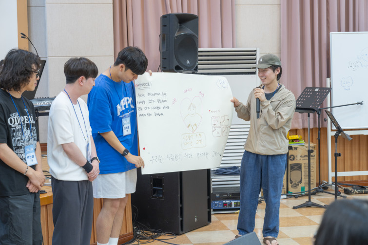 YTo1ODp7czo4OiJGaWxlTmFtZSI7czo0MDoiOTJlY2I5MTItNmU0OS00ZGJmLWE2ZDktNDFmZGNmOThjMDhjLmpwZyI7czoxMjoiRmlsZURhdGVUaW1lIjtpOjE3NTEzMzQwNzk7czo4OiJGaWxlU2l6ZSI7aToxMzQ2MTA3O3M6ODoiRmlsZVR5cGUiO2k6MjtzOjg6Ik1pbWVUeXBlIjtzOjEwOiJpbWFnZS9qcGVnIjtzOjEzOiJTZWN0aW9uc0ZvdW5kIjtzOjMwOiJBTllfVEFHLCBJRkQwLCBUSFVNQk5BSUwsIEVYSUYiO3M6ODoiQ09NUFVURUQiO2E6OTp7czo0OiJodG1sIjtzOjI2OiJ3aWR0aD0iMTc1MiIgaGVpZ2h0PSIxMTY4IiI7czo2OiJIZWlnaHQiO2k6MTE2ODtzOjU6IldpZHRoIjtpOjE3NTI7czo3OiJJc0NvbG9yIjtpOjE7czoxNzoiQnl0ZU9yZGVyTW90b3JvbGEiO2k6MDtzOjE1OiJBcGVydHVyZUZOdW1iZXIiO3M6NToiZi81LjAiO3M6OToiQ29weXJpZ2h0IjtzOjQ6IllBQkMiO3M6MTg6IlRodW1ibmFpbC5GaWxlVHlwZSI7aToyO3M6MTg6IlRodW1ibmFpbC5NaW1lVHlwZSI7czoxMDoiaW1hZ2UvanBlZyI7fXM6NDoiTWFrZSI7czo0OiJTT05ZIjtzOjU6Ik1vZGVsIjtzOjg6IklMQ0UtN000IjtzOjExOiJYUmVzb2x1dGlvbiI7czo1OiIyNDAvMSI7czoxMToiWVJlc29sdXRpb24iO3M6NToiMjQwLzEiO3M6MTQ6IlJlc29sdXRpb25Vbml0IjtpOjI7czo4OiJTb2Z0d2FyZSI7czo1MDoiQWRvYmUgUGhvdG9zaG9wIExpZ2h0cm9vbSBDbGFzc2ljIDE0LjQgKE1hY2ludG9zaCkiO3M6ODoiRGF0ZVRpbWUiO3M6MTk6IjIwMjU6MDc6MDEgMTA6MzE6NDQiO3M6NjoiQXJ0aXN0IjtzOjc6IllBQkNfU0ciO3M6OToiQ29weXJpZ2h0IjtzOjQ6IllBQkMiO3M6MTY6IkV4aWZfSUZEX1BvaW50ZXIiO2k6MjUyO3M6OToiVEhVTUJOQUlMIjthOjY6e3M6MTE6IkNvbXByZXNzaW9uIjtpOjY7czoxMToiWFJlc29sdXRpb24iO3M6NDoiNzIvMSI7czoxMToiWVJlc29sdXRpb24iO3M6NDoiNzIvMSI7czoxNDoiUmVzb2x1dGlvblVuaXQiO2k6MjtzOjIxOiJKUEVHSW50ZXJjaGFuZ2VGb3JtYXQiO2k6MTAzODtzOjI3OiJKUEVHSW50ZXJjaGFuZ2VGb3JtYXRMZW5ndGgiO2k6MTYwODk7fXM6MTI6IkV4cG9zdXJlVGltZSI7czo0OiIxLzYwIjtzOjc6IkZOdW1iZXIiO3M6MzoiNS8xIjtzOjE1OiJFeHBvc3VyZVByb2dyYW0iO2k6MTtzOjE1OiJJU09TcGVlZFJhdGluZ3MiO2k6NDAwO3M6MTk6IlVuZGVmaW5lZFRhZzoweDg4MzAiO2k6MjtzOjE5OiJVbmRlZmluZWRUYWc6MHg4ODMyIjtpOjQwMDtzOjExOiJFeGlmVmVyc2lvbiI7czo0OiIwMjMyIjtzOjE2OiJEYXRlVGltZU9yaWdpbmFsIjtzOjE5OiIyMDI1OjA2OjI5IDE0OjU1OjAyIjtzOjE3OiJEYXRlVGltZURpZ2l0aXplZCI7czoxOToiMjAyNTowNjoyOSAxNDo1NTowMiI7czoxOToiVW5kZWZpbmVkVGFnOjB4OTAxMCI7czo2OiIrMDk6MDAiO3M6MTk6IlVuZGVmaW5lZFRhZzoweDkwMTEiO3M6NjoiKzA5OjAwIjtzOjE5OiJVbmRlZmluZWRUYWc6MHg5MDEyIjtzOjY6IiswOTowMCI7czoxNzoiU2h1dHRlclNwZWVkVmFsdWUiO3M6MTU6IjU5MDY4OTEvMTAwMDAwMCI7czoxMzoiQXBlcnR1cmVWYWx1ZSI7czoxNToiNDY0Mzg1Ni8xMDAwMDAwIjtzOjE1OiJCcmlnaHRuZXNzVmFsdWUiO3M6OToiNzA4NC8yNTYwIjtzOjE3OiJFeHBvc3VyZUJpYXNWYWx1ZSI7czo0OiIwLzEwIjtzOjE2OiJNYXhBcGVydHVyZVZhbHVlIjtzOjc6Ijc2MC8yNTYiO3M6MTI6Ik1ldGVyaW5nTW9kZSI7aTo1O3M6MTE6IkxpZ2h0U291cmNlIjtpOjA7czo1OiJGbGFzaCI7aToxNjtzOjExOiJGb2NhbExlbmd0aCI7czo2OiI3MDAvMTAiO3M6MTg6IlN1YlNlY1RpbWVPcmlnaW5hbCI7czozOiIyNDIiO3M6MTk6IlN1YlNlY1RpbWVEaWdpdGl6ZWQiO3M6MzoiMjQyIjtzOjEwOiJDb2xvclNwYWNlIjtpOjY1NTM1O3M6MjE6IkZvY2FsUGxhbmVYUmVzb2x1dGlvbiI7czoxNDoiNjQ0NDkzMzkvMzI3NjgiO3M6MjE6IkZvY2FsUGxhbmVZUmVzb2x1dGlvbiI7czoxNDoiNjQ0NDkzMzkvMzI3NjgiO3M6MjQ6IkZvY2FsUGxhbmVSZXNvbHV0aW9uVW5pdCI7aTozO3M6MTA6IkZpbGVTb3VyY2UiO3M6MToiAyI7czo5OiJTY2VuZVR5cGUiO3M6MToiASI7czoxNDoiQ3VzdG9tUmVuZGVyZWQiO2k6MDtzOjEyOiJFeHBvc3VyZU1vZGUiO2k6MTtzOjEyOiJXaGl0ZUJhbGFuY2UiO2k6MTtzOjE2OiJEaWdpdGFsWm9vbVJhdGlvIjtzOjU6IjE2LzE2IjtzOjIxOiJGb2NhbExlbmd0aEluMzVtbUZpbG0iO2k6NzA7czoxNjoiU2NlbmVDYXB0dXJlVHlwZSI7aTowO3M6ODoiQ29udHJhc3QiO2k6MDtzOjEwOiJTYXR1cmF0aW9uIjtpOjA7czo5OiJTaGFycG5lc3MiO2k6MDtzOjE5OiJVbmRlZmluZWRUYWc6MHhBNDMyIjthOjQ6e2k6MDtzOjY6IjI0MC8xMCI7aToxO3M6NjoiNzAwLzEwIjtpOjI7czo1OiIyOC8xMCI7aTozO3M6NToiMjgvMTAiO31zOjE5OiJVbmRlZmluZWRUYWc6MHhBNDM0IjtzOjIxOiJGRSAyNC03MG1tIEYyLjggR00gSUkiO30=