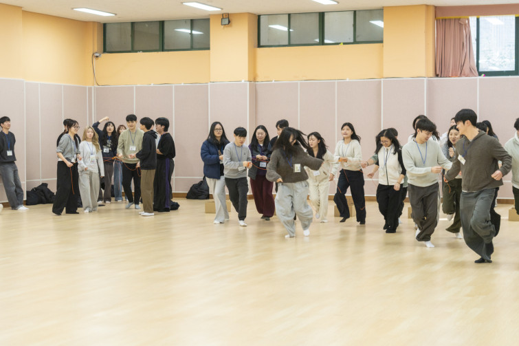 YTo1ODp7czo4OiJGaWxlTmFtZSI7czo0MDoiOTMzZDE3MzYtN2UwZi00MDI0LWFhNjktZjk2Nzg1NDkwZjQzLmpwZyI7czoxMjoiRmlsZURhdGVUaW1lIjtpOjE3Njg0NTg3ODA7czo4OiJGaWxlU2l6ZSI7aToxMTcxNjc4O3M6ODoiRmlsZVR5cGUiO2k6MjtzOjg6Ik1pbWVUeXBlIjtzOjEwOiJpbWFnZS9qcGVnIjtzOjEzOiJTZWN0aW9uc0ZvdW5kIjtzOjMwOiJBTllfVEFHLCBJRkQwLCBUSFVNQk5BSUwsIEVYSUYiO3M6ODoiQ09NUFVURUQiO2E6OTp7czo0OiJodG1sIjtzOjI2OiJ3aWR0aD0iMTc1MiIgaGVpZ2h0PSIxMTY4IiI7czo2OiJIZWlnaHQiO2k6MTE2ODtzOjU6IldpZHRoIjtpOjE3NTI7czo3OiJJc0NvbG9yIjtpOjE7czoxNzoiQnl0ZU9yZGVyTW90b3JvbGEiO2k6MDtzOjE1OiJBcGVydHVyZUZOdW1iZXIiO3M6NToiZi80LjAiO3M6OToiQ29weXJpZ2h0IjtzOjQ6IllBQkMiO3M6MTg6IlRodW1ibmFpbC5GaWxlVHlwZSI7aToyO3M6MTg6IlRodW1ibmFpbC5NaW1lVHlwZSI7czoxMDoiaW1hZ2UvanBlZyI7fXM6NDoiTWFrZSI7czo0OiJTT05ZIjtzOjU6Ik1vZGVsIjtzOjg6IklMQ0UtN000IjtzOjExOiJYUmVzb2x1dGlvbiI7czo1OiIyNDAvMSI7czoxMToiWVJlc29sdXRpb24iO3M6NToiMjQwLzEiO3M6MTQ6IlJlc29sdXRpb25Vbml0IjtpOjI7czo4OiJTb2Z0d2FyZSI7czo1MDoiQWRvYmUgUGhvdG9zaG9wIExpZ2h0cm9vbSBDbGFzc2ljIDE1LjEgKE1hY2ludG9zaCkiO3M6ODoiRGF0ZVRpbWUiO3M6MTk6IjIwMjY6MDE6MTUgMTU6MTk6MzUiO3M6NjoiQXJ0aXN0IjtzOjc6IllBQkNfU0ciO3M6OToiQ29weXJpZ2h0IjtzOjQ6IllBQkMiO3M6MTY6IkV4aWZfSUZEX1BvaW50ZXIiO2k6MjUyO3M6OToiVEhVTUJOQUlMIjthOjY6e3M6MTE6IkNvbXByZXNzaW9uIjtpOjY7czoxMToiWFJlc29sdXRpb24iO3M6NDoiNzIvMSI7czoxMToiWVJlc29sdXRpb24iO3M6NDoiNzIvMSI7czoxNDoiUmVzb2x1dGlvblVuaXQiO2k6MjtzOjIxOiJKUEVHSW50ZXJjaGFuZ2VGb3JtYXQiO2k6MTAzODtzOjI3OiJKUEVHSW50ZXJjaGFuZ2VGb3JtYXRMZW5ndGgiO2k6MTMwNTY7fXM6MTI6IkV4cG9zdXJlVGltZSI7czo1OiIxLzIwMCI7czo3OiJGTnVtYmVyIjtzOjM6IjQvMSI7czoxNToiRXhwb3N1cmVQcm9ncmFtIjtpOjE7czoxNToiSVNPU3BlZWRSYXRpbmdzIjtpOjEyNTA7czoxOToiVW5kZWZpbmVkVGFnOjB4ODgzMCI7aToyO3M6MTk6IlVuZGVmaW5lZFRhZzoweDg4MzIiO2k6MTI1MDtzOjExOiJFeGlmVmVyc2lvbiI7czo0OiIwMjMyIjtzOjE2OiJEYXRlVGltZU9yaWdpbmFsIjtzOjE5OiIyMDI2OjAxOjEwIDEwOjM1OjEyIjtzOjE3OiJEYXRlVGltZURpZ2l0aXplZCI7czoxOToiMjAyNjowMToxMCAxMDozNToxMiI7czoxOToiVW5kZWZpbmVkVGFnOjB4OTAxMCI7czo2OiIrMDk6MDAiO3M6MTk6IlVuZGVmaW5lZFRhZzoweDkwMTEiO3M6NjoiKzA5OjAwIjtzOjE5OiJVbmRlZmluZWRUYWc6MHg5MDEyIjtzOjY6IiswOTowMCI7czoxNzoiU2h1dHRlclNwZWVkVmFsdWUiO3M6MTU6Ijc2NDM4NTYvMTAwMDAwMCI7czoxMzoiQXBlcnR1cmVWYWx1ZSI7czozOiI0LzEiO3M6MTU6IkJyaWdodG5lc3NWYWx1ZSI7czo5OiI4MTM0LzI1NjAiO3M6MTc6IkV4cG9zdXJlQmlhc1ZhbHVlIjtzOjQ6IjAvMTAiO3M6MTY6Ik1heEFwZXJ0dXJlVmFsdWUiO3M6ODoiMTAyNC8yNTYiO3M6MTI6Ik1ldGVyaW5nTW9kZSI7aTo1O3M6MTE6IkxpZ2h0U291cmNlIjtpOjA7czo1OiJGbGFzaCI7aToxNjtzOjExOiJGb2NhbExlbmd0aCI7czo2OiI3MDAvMTAiO3M6MTg6IlN1YlNlY1RpbWVPcmlnaW5hbCI7czozOiIwODgiO3M6MTk6IlN1YlNlY1RpbWVEaWdpdGl6ZWQiO3M6MzoiMDg4IjtzOjEwOiJDb2xvclNwYWNlIjtpOjY1NTM1O3M6MjE6IkZvY2FsUGxhbmVYUmVzb2x1dGlvbiI7czoxNDoiNjQ0NDkzMzkvMzI3NjgiO3M6MjE6IkZvY2FsUGxhbmVZUmVzb2x1dGlvbiI7czoxNDoiNjQ0NDkzMzkvMzI3NjgiO3M6MjQ6IkZvY2FsUGxhbmVSZXNvbHV0aW9uVW5pdCI7aTozO3M6MTA6IkZpbGVTb3VyY2UiO3M6MToiAyI7czo5OiJTY2VuZVR5cGUiO3M6MToiASI7czoxNDoiQ3VzdG9tUmVuZGVyZWQiO2k6MDtzOjEyOiJFeHBvc3VyZU1vZGUiO2k6MTtzOjEyOiJXaGl0ZUJhbGFuY2UiO2k6MDtzOjE2OiJEaWdpdGFsWm9vbVJhdGlvIjtzOjU6IjE2LzE2IjtzOjIxOiJGb2NhbExlbmd0aEluMzVtbUZpbG0iO2k6NzA7czoxNjoiU2NlbmVDYXB0dXJlVHlwZSI7aTowO3M6ODoiQ29udHJhc3QiO2k6MTtzOjEwOiJTYXR1cmF0aW9uIjtpOjE7czo5OiJTaGFycG5lc3MiO2k6MDtzOjE5OiJVbmRlZmluZWRUYWc6MHhBNDMyIjthOjQ6e2k6MDtzOjY6IjcwMC8xMCI7aToxO3M6NzoiMjAwMC8xMCI7aToyO3M6NToiNDAvMTAiO2k6MztzOjU6IjQwLzEwIjt9czoxOToiVW5kZWZpbmVkVGFnOjB4QTQzNCI7czoyMDoiRkUgNzAtMjAwbW0gRjQgRyBPU1MiO30=