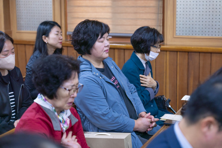 YTo1NDp7czo4OiJGaWxlTmFtZSI7czo0MDoiOTNhY2E3ODctZWI2My00MDc3LWExMDItMGE0NmVhMWMxZWViLmpwZyI7czoxMjoiRmlsZURhdGVUaW1lIjtpOjE3NjIyNDU4NjY7czo4OiJGaWxlU2l6ZSI7aToxNzU2NzkxO3M6ODoiRmlsZVR5cGUiO2k6MjtzOjg6Ik1pbWVUeXBlIjtzOjEwOiJpbWFnZS9qcGVnIjtzOjEzOiJTZWN0aW9uc0ZvdW5kIjtzOjMwOiJBTllfVEFHLCBJRkQwLCBUSFVNQk5BSUwsIEVYSUYiO3M6ODoiQ09NUFVURUQiO2E6ODp7czo0OiJodG1sIjtzOjI2OiJ3aWR0aD0iMTk4OCIgaGVpZ2h0PSIxMzI1IiI7czo2OiJIZWlnaHQiO2k6MTMyNTtzOjU6IldpZHRoIjtpOjE5ODg7czo3OiJJc0NvbG9yIjtpOjE7czoxNzoiQnl0ZU9yZGVyTW90b3JvbGEiO2k6MDtzOjE1OiJBcGVydHVyZUZOdW1iZXIiO3M6NToiZi8yLjgiO3M6MTg6IlRodW1ibmFpbC5GaWxlVHlwZSI7aToyO3M6MTg6IlRodW1ibmFpbC5NaW1lVHlwZSI7czoxMDoiaW1hZ2UvanBlZyI7fXM6NDoiTWFrZSI7czo0OiJTT05ZIjtzOjU6Ik1vZGVsIjtzOjk6IklMQ0UtN1JNMyI7czoxMToiWFJlc29sdXRpb24iO3M6NToiMjQwLzEiO3M6MTE6IllSZXNvbHV0aW9uIjtzOjU6IjI0MC8xIjtzOjE0OiJSZXNvbHV0aW9uVW5pdCI7aToyO3M6ODoiU29mdHdhcmUiO3M6NTA6IkFkb2JlIFBob3Rvc2hvcCBMaWdodHJvb20gQ2xhc3NpYyAxNS4wIChNYWNpbnRvc2gpIjtzOjg6IkRhdGVUaW1lIjtzOjE5OiIyMDI1OjExOjA0IDE3OjQzOjQyIjtzOjE2OiJFeGlmX0lGRF9Qb2ludGVyIjtpOjIxNDtzOjk6IlRIVU1CTkFJTCI7YTo2OntzOjExOiJDb21wcmVzc2lvbiI7aTo2O3M6MTE6IlhSZXNvbHV0aW9uIjtzOjQ6IjcyLzEiO3M6MTE6IllSZXNvbHV0aW9uIjtzOjQ6IjcyLzEiO3M6MTQ6IlJlc29sdXRpb25Vbml0IjtpOjI7czoyMToiSlBFR0ludGVyY2hhbmdlRm9ybWF0IjtpOjk3NjtzOjI3OiJKUEVHSW50ZXJjaGFuZ2VGb3JtYXRMZW5ndGgiO2k6MTY3ODg7fXM6MTI6IkV4cG9zdXJlVGltZSI7czo1OiIxLzIwMCI7czo3OiJGTnVtYmVyIjtzOjU6IjI4LzEwIjtzOjE1OiJFeHBvc3VyZVByb2dyYW0iO2k6MTtzOjE1OiJJU09TcGVlZFJhdGluZ3MiO2k6NjQwO3M6MTk6IlVuZGVmaW5lZFRhZzoweDg4MzAiO2k6MjtzOjE5OiJVbmRlZmluZWRUYWc6MHg4ODMyIjtpOjY0MDtzOjExOiJFeGlmVmVyc2lvbiI7czo0OiIwMjMxIjtzOjE2OiJEYXRlVGltZU9yaWdpbmFsIjtzOjE5OiIyMDI1OjEwOjI2IDEwOjI4OjIyIjtzOjE3OiJEYXRlVGltZURpZ2l0aXplZCI7czoxOToiMjAyNToxMDoyNiAxMDoyODoyMiI7czoxOToiVW5kZWZpbmVkVGFnOjB4OTAxMCI7czo2OiIrMDk6MDAiO3M6MTk6IlVuZGVmaW5lZFRhZzoweDkwMTEiO3M6NjoiKzA5OjAwIjtzOjE5OiJVbmRlZmluZWRUYWc6MHg5MDEyIjtzOjY6IiswOTowMCI7czoxNzoiU2h1dHRlclNwZWVkVmFsdWUiO3M6MTU6Ijc2NDM4NTYvMTAwMDAwMCI7czoxMzoiQXBlcnR1cmVWYWx1ZSI7czoxNToiMjk3MDg1NC8xMDAwMDAwIjtzOjE1OiJCcmlnaHRuZXNzVmFsdWUiO3M6OToiMjMxNC8yNTYwIjtzOjE3OiJFeHBvc3VyZUJpYXNWYWx1ZSI7czo0OiIwLzEwIjtzOjE2OiJNYXhBcGVydHVyZVZhbHVlIjtzOjc6Ijc2MC8yNTYiO3M6MTI6Ik1ldGVyaW5nTW9kZSI7aTo1O3M6MTE6IkxpZ2h0U291cmNlIjtpOjA7czo1OiJGbGFzaCI7aToxNjtzOjExOiJGb2NhbExlbmd0aCI7czo2OiI3MDAvMTAiO3M6MTA6IkNvbG9yU3BhY2UiO2k6NjU1MzU7czoyMToiRm9jYWxQbGFuZVhSZXNvbHV0aW9uIjtzOjE0OiI3MDkyNDEzNC8zMjc2OCI7czoyMToiRm9jYWxQbGFuZVlSZXNvbHV0aW9uIjtzOjE0OiI3MDkyNDEzNC8zMjc2OCI7czoyNDoiRm9jYWxQbGFuZVJlc29sdXRpb25Vbml0IjtpOjM7czoxMDoiRmlsZVNvdXJjZSI7czoxOiIDIjtzOjk6IlNjZW5lVHlwZSI7czoxOiIBIjtzOjE0OiJDdXN0b21SZW5kZXJlZCI7aTowO3M6MTI6IkV4cG9zdXJlTW9kZSI7aToxO3M6MTI6IldoaXRlQmFsYW5jZSI7aTowO3M6MTY6IkRpZ2l0YWxab29tUmF0aW8iO3M6NToiMTYvMTYiO3M6MjE6IkZvY2FsTGVuZ3RoSW4zNW1tRmlsbSI7aTo3MDtzOjE2OiJTY2VuZUNhcHR1cmVUeXBlIjtpOjA7czo4OiJDb250cmFzdCI7aTowO3M6MTA6IlNhdHVyYXRpb24iO2k6MDtzOjk6IlNoYXJwbmVzcyI7aTowO3M6MTk6IlVuZGVmaW5lZFRhZzoweEE0MzIiO2E6NDp7aTowO3M6NjoiMjQwLzEwIjtpOjE7czo2OiI3MDAvMTAiO2k6MjtzOjU6IjI4LzEwIjtpOjM7czo1OiIyOC8xMCI7fXM6MTk6IlVuZGVmaW5lZFRhZzoweEE0MzQiO3M6MjE6IkZFIDI0LTcwbW0gRjIuOCBHTSBJSSI7fQ==