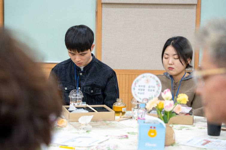 YTo1Njp7czo4OiJGaWxlTmFtZSI7czo0MDoiOTU0Y2E3ODItM2FkYy00NTViLTliYWYtYzY2YzljZTViZTdlLmpwZyI7czoxMjoiRmlsZURhdGVUaW1lIjtpOjE3MTAxNjQyNjU7czo4OiJGaWxlU2l6ZSI7aToyNjczMTI4O3M6ODoiRmlsZVR5cGUiO2k6MjtzOjg6Ik1pbWVUeXBlIjtzOjEwOiJpbWFnZS9qcGVnIjtzOjEzOiJTZWN0aW9uc0ZvdW5kIjtzOjMwOiJBTllfVEFHLCBJRkQwLCBUSFVNQk5BSUwsIEVYSUYiO3M6ODoiQ09NUFVURUQiO2E6ODp7czo0OiJodG1sIjtzOjI2OiJ3aWR0aD0iNzAwOCIgaGVpZ2h0PSI0NjcyIiI7czo2OiJIZWlnaHQiO2k6NDY3MjtzOjU6IldpZHRoIjtpOjcwMDg7czo3OiJJc0NvbG9yIjtpOjE7czoxNzoiQnl0ZU9yZGVyTW90b3JvbGEiO2k6MDtzOjE1OiJBcGVydHVyZUZOdW1iZXIiO3M6NToiZi80LjAiO3M6MTg6IlRodW1ibmFpbC5GaWxlVHlwZSI7aToyO3M6MTg6IlRodW1ibmFpbC5NaW1lVHlwZSI7czoxMDoiaW1hZ2UvanBlZyI7fXM6NDoiTWFrZSI7czo0OiJTT05ZIjtzOjU6Ik1vZGVsIjtzOjg6IklMQ0UtN000IjtzOjExOiJYUmVzb2x1dGlvbiI7czo1OiIyNDAvMSI7czoxMToiWVJlc29sdXRpb24iO3M6NToiMjQwLzEiO3M6MTQ6IlJlc29sdXRpb25Vbml0IjtpOjI7czo4OiJTb2Z0d2FyZSI7czo1MDoiQWRvYmUgUGhvdG9zaG9wIExpZ2h0cm9vbSBDbGFzc2ljIDEzLjIgKE1hY2ludG9zaCkiO3M6ODoiRGF0ZVRpbWUiO3M6MTk6IjIwMjQ6MDM6MTEgMjI6Mjc6MTciO3M6MTY6IkV4aWZfSUZEX1BvaW50ZXIiO2k6MjE0O3M6OToiVEhVTUJOQUlMIjthOjY6e3M6MTE6IkNvbXByZXNzaW9uIjtpOjY7czoxMToiWFJlc29sdXRpb24iO3M6NDoiNzIvMSI7czoxMToiWVJlc29sdXRpb24iO3M6NDoiNzIvMSI7czoxNDoiUmVzb2x1dGlvblVuaXQiO2k6MjtzOjIxOiJKUEVHSW50ZXJjaGFuZ2VGb3JtYXQiO2k6MTAwMDtzOjI3OiJKUEVHSW50ZXJjaGFuZ2VGb3JtYXRMZW5ndGgiO2k6MTIwNTI7fXM6MTI6IkV4cG9zdXJlVGltZSI7czo0OiIxLzYwIjtzOjc6IkZOdW1iZXIiO3M6MzoiNC8xIjtzOjE1OiJFeHBvc3VyZVByb2dyYW0iO2k6MTtzOjE1OiJJU09TcGVlZFJhdGluZ3MiO2k6NjQwO3M6MTk6IlVuZGVmaW5lZFRhZzoweDg4MzAiO2k6MjtzOjE5OiJVbmRlZmluZWRUYWc6MHg4ODMyIjtpOjY0MDtzOjExOiJFeGlmVmVyc2lvbiI7czo0OiIwMjMyIjtzOjE2OiJEYXRlVGltZU9yaWdpbmFsIjtzOjE5OiIyMDI0OjAzOjEwIDE0OjI1OjE4IjtzOjE3OiJEYXRlVGltZURpZ2l0aXplZCI7czoxOToiMjAyNDowMzoxMCAxNDoyNToxOCI7czoxOToiVW5kZWZpbmVkVGFnOjB4OTAxMCI7czo2OiIrMDk6MDAiO3M6MTk6IlVuZGVmaW5lZFRhZzoweDkwMTEiO3M6NjoiKzA5OjAwIjtzOjE5OiJVbmRlZmluZWRUYWc6MHg5MDEyIjtzOjY6IiswOTowMCI7czoxNzoiU2h1dHRlclNwZWVkVmFsdWUiO3M6MTU6IjU5MDY4OTEvMTAwMDAwMCI7czoxMzoiQXBlcnR1cmVWYWx1ZSI7czozOiI0LzEiO3M6MTU6IkJyaWdodG5lc3NWYWx1ZSI7czo5OiI3OTg0LzI1NjAiO3M6MTc6IkV4cG9zdXJlQmlhc1ZhbHVlIjtzOjQ6IjAvMTAiO3M6MTY6Ik1heEFwZXJ0dXJlVmFsdWUiO3M6ODoiMTAyNC8yNTYiO3M6MTI6Ik1ldGVyaW5nTW9kZSI7aTo1O3M6MTE6IkxpZ2h0U291cmNlIjtpOjA7czo1OiJGbGFzaCI7aToxNjtzOjExOiJGb2NhbExlbmd0aCI7czo2OiI3NTAvMTAiO3M6MTg6IlN1YlNlY1RpbWVPcmlnaW5hbCI7czozOiI5MzYiO3M6MTk6IlN1YlNlY1RpbWVEaWdpdGl6ZWQiO3M6MzoiOTM2IjtzOjEwOiJDb2xvclNwYWNlIjtpOjE7czoyMToiRm9jYWxQbGFuZVhSZXNvbHV0aW9uIjtzOjE0OiI2NDQ0OTMzOS8zMjc2OCI7czoyMToiRm9jYWxQbGFuZVlSZXNvbHV0aW9uIjtzOjE0OiI2NDQ0OTMzOS8zMjc2OCI7czoyNDoiRm9jYWxQbGFuZVJlc29sdXRpb25Vbml0IjtpOjM7czoxMDoiRmlsZVNvdXJjZSI7czoxOiIDIjtzOjk6IlNjZW5lVHlwZSI7czoxOiIBIjtzOjE0OiJDdXN0b21SZW5kZXJlZCI7aTowO3M6MTI6IkV4cG9zdXJlTW9kZSI7aToxO3M6MTI6IldoaXRlQmFsYW5jZSI7aTowO3M6MTY6IkRpZ2l0YWxab29tUmF0aW8iO3M6NToiMTYvMTYiO3M6MjE6IkZvY2FsTGVuZ3RoSW4zNW1tRmlsbSI7aTo3NTtzOjE2OiJTY2VuZUNhcHR1cmVUeXBlIjtpOjA7czo4OiJDb250cmFzdCI7aTowO3M6MTA6IlNhdHVyYXRpb24iO2k6MDtzOjk6IlNoYXJwbmVzcyI7aTowO3M6MTk6IlVuZGVmaW5lZFRhZzoweEE0MzIiO2E6NDp7aTowO3M6NjoiMjQwLzEwIjtpOjE7czo3OiIxMDUwLzEwIjtpOjI7czo1OiI0MC8xMCI7aTozO3M6NToiNDAvMTAiO31zOjE5OiJVbmRlZmluZWRUYWc6MHhBNDM0IjtzOjIwOiJGRSAyNC0xMDVtbSBGNCBHIE9TUyI7fQ==