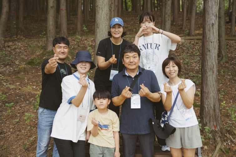 YTo1ODp7czo4OiJGaWxlTmFtZSI7czo0MDoiOTU3NjIxNTMtM2JiZC00ZjFiLTkyYTYtMTFmODBkZGQzM2Q0LmpwZyI7czoxMjoiRmlsZURhdGVUaW1lIjtpOjE3NTcyMjM3MDc7czo4OiJGaWxlU2l6ZSI7aToxNjEyMjcyO3M6ODoiRmlsZVR5cGUiO2k6MjtzOjg6Ik1pbWVUeXBlIjtzOjEwOiJpbWFnZS9qcGVnIjtzOjEzOiJTZWN0aW9uc0ZvdW5kIjtzOjMwOiJBTllfVEFHLCBJRkQwLCBUSFVNQk5BSUwsIEVYSUYiO3M6ODoiQ09NUFVURUQiO2E6OTp7czo0OiJodG1sIjtzOjI2OiJ3aWR0aD0iMTc1MiIgaGVpZ2h0PSIxMTY4IiI7czo2OiJIZWlnaHQiO2k6MTE2ODtzOjU6IldpZHRoIjtpOjE3NTI7czo3OiJJc0NvbG9yIjtpOjE7czoxNzoiQnl0ZU9yZGVyTW90b3JvbGEiO2k6MDtzOjE1OiJBcGVydHVyZUZOdW1iZXIiO3M6NToiZi8yLjgiO3M6OToiQ29weXJpZ2h0IjtzOjQ6IllBQkMiO3M6MTg6IlRodW1ibmFpbC5GaWxlVHlwZSI7aToyO3M6MTg6IlRodW1ibmFpbC5NaW1lVHlwZSI7czoxMDoiaW1hZ2UvanBlZyI7fXM6NDoiTWFrZSI7czo0OiJTT05ZIjtzOjU6Ik1vZGVsIjtzOjg6IklMQ0UtN000IjtzOjExOiJYUmVzb2x1dGlvbiI7czo1OiIyNDAvMSI7czoxMToiWVJlc29sdXRpb24iO3M6NToiMjQwLzEiO3M6MTQ6IlJlc29sdXRpb25Vbml0IjtpOjI7czo4OiJTb2Z0d2FyZSI7czo1MjoiQWRvYmUgUGhvdG9zaG9wIExpZ2h0cm9vbSBDbGFzc2ljIDE0LjUuMSAoTWFjaW50b3NoKSI7czo4OiJEYXRlVGltZSI7czoxOToiMjAyNTowOTowNyAxNDozOTo1NiI7czo2OiJBcnRpc3QiO3M6NzoiWUFCQ19TRyI7czo5OiJDb3B5cmlnaHQiO3M6NDoiWUFCQyI7czoxNjoiRXhpZl9JRkRfUG9pbnRlciI7aToyNTQ7czo5OiJUSFVNQk5BSUwiO2E6Njp7czoxMToiQ29tcHJlc3Npb24iO2k6NjtzOjExOiJYUmVzb2x1dGlvbiI7czo0OiI3Mi8xIjtzOjExOiJZUmVzb2x1dGlvbiI7czo0OiI3Mi8xIjtzOjE0OiJSZXNvbHV0aW9uVW5pdCI7aToyO3M6MjE6IkpQRUdJbnRlcmNoYW5nZUZvcm1hdCI7aToxMDQwO3M6Mjc6IkpQRUdJbnRlcmNoYW5nZUZvcm1hdExlbmd0aCI7aToxNzUxMjt9czoxMjoiRXhwb3N1cmVUaW1lIjtzOjU6IjEvMTYwIjtzOjc6IkZOdW1iZXIiO3M6NToiMjgvMTAiO3M6MTU6IkV4cG9zdXJlUHJvZ3JhbSI7aToxO3M6MTU6IklTT1NwZWVkUmF0aW5ncyI7aToyMDA7czoxOToiVW5kZWZpbmVkVGFnOjB4ODgzMCI7aToyO3M6MTk6IlVuZGVmaW5lZFRhZzoweDg4MzIiO2k6MjAwO3M6MTE6IkV4aWZWZXJzaW9uIjtzOjQ6IjAyMzIiO3M6MTY6IkRhdGVUaW1lT3JpZ2luYWwiO3M6MTk6IjIwMjU6MDk6MDYgMTU6NTQ6NTMiO3M6MTc6IkRhdGVUaW1lRGlnaXRpemVkIjtzOjE5OiIyMDI1OjA5OjA2IDE1OjU0OjUzIjtzOjE5OiJVbmRlZmluZWRUYWc6MHg5MDEwIjtzOjY6IiswOTowMCI7czoxOToiVW5kZWZpbmVkVGFnOjB4OTAxMSI7czo2OiIrMDk6MDAiO3M6MTk6IlVuZGVmaW5lZFRhZzoweDkwMTIiO3M6NjoiKzA5OjAwIjtzOjE3OiJTaHV0dGVyU3BlZWRWYWx1ZSI7czoxNToiNzMyMTkyOC8xMDAwMDAwIjtzOjEzOiJBcGVydHVyZVZhbHVlIjtzOjE1OiIyOTcwODU0LzEwMDAwMDAiO3M6MTU6IkJyaWdodG5lc3NWYWx1ZSI7czo5OiI5MTY0LzI1NjAiO3M6MTc6IkV4cG9zdXJlQmlhc1ZhbHVlIjtzOjQ6IjAvMTAiO3M6MTY6Ik1heEFwZXJ0dXJlVmFsdWUiO3M6NzoiNzYwLzI1NiI7czoxMjoiTWV0ZXJpbmdNb2RlIjtpOjU7czoxMToiTGlnaHRTb3VyY2UiO2k6MDtzOjU6IkZsYXNoIjtpOjEzO3M6MTE6IkZvY2FsTGVuZ3RoIjtzOjY6IjM1MC8xMCI7czoxODoiU3ViU2VjVGltZU9yaWdpbmFsIjtzOjM6IjE1NSI7czoxOToiU3ViU2VjVGltZURpZ2l0aXplZCI7czozOiIxNTUiO3M6MTA6IkNvbG9yU3BhY2UiO2k6NjU1MzU7czoyMToiRm9jYWxQbGFuZVhSZXNvbHV0aW9uIjtzOjE0OiI2NDQ0OTMzOS8zMjc2OCI7czoyMToiRm9jYWxQbGFuZVlSZXNvbHV0aW9uIjtzOjE0OiI2NDQ0OTMzOS8zMjc2OCI7czoyNDoiRm9jYWxQbGFuZVJlc29sdXRpb25Vbml0IjtpOjM7czoxMDoiRmlsZVNvdXJjZSI7czoxOiIDIjtzOjk6IlNjZW5lVHlwZSI7czoxOiIBIjtzOjE0OiJDdXN0b21SZW5kZXJlZCI7aTowO3M6MTI6IkV4cG9zdXJlTW9kZSI7aToxO3M6MTI6IldoaXRlQmFsYW5jZSI7aToxO3M6MTY6IkRpZ2l0YWxab29tUmF0aW8iO3M6NToiMTYvMTYiO3M6MjE6IkZvY2FsTGVuZ3RoSW4zNW1tRmlsbSI7aTozNTtzOjE2OiJTY2VuZUNhcHR1cmVUeXBlIjtpOjA7czo4OiJDb250cmFzdCI7aTowO3M6MTA6IlNhdHVyYXRpb24iO2k6MDtzOjk6IlNoYXJwbmVzcyI7aTowO3M6MTk6IlVuZGVmaW5lZFRhZzoweEE0MzIiO2E6NDp7aTowO3M6NjoiMjQwLzEwIjtpOjE7czo2OiI3MDAvMTAiO2k6MjtzOjU6IjI4LzEwIjtpOjM7czo1OiIyOC8xMCI7fXM6MTk6IlVuZGVmaW5lZFRhZzoweEE0MzQiO3M6MjE6IkZFIDI0LTcwbW0gRjIuOCBHTSBJSSI7fQ==