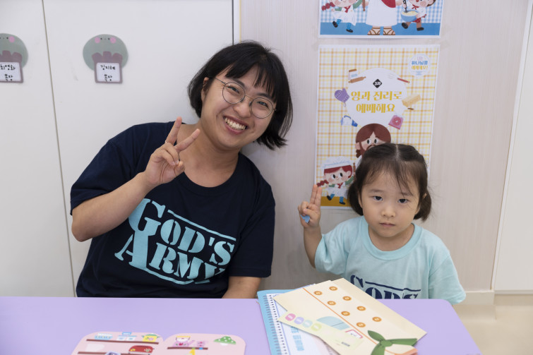 YTo1ODp7czo4OiJGaWxlTmFtZSI7czo0MDoiOTZiODA5ZDYtMzgxMS00MmI0LTgzYjctMTBkMTBhMjIxYTMzLmpwZyI7czoxMjoiRmlsZURhdGVUaW1lIjtpOjE3NTMxNDY1NzM7czo4OiJGaWxlU2l6ZSI7aTo5NDc5OTI7czo4OiJGaWxlVHlwZSI7aToyO3M6ODoiTWltZVR5cGUiO3M6MTA6ImltYWdlL2pwZWciO3M6MTM6IlNlY3Rpb25zRm91bmQiO3M6MzA6IkFOWV9UQUcsIElGRDAsIFRIVU1CTkFJTCwgRVhJRiI7czo4OiJDT01QVVRFRCI7YTo5OntzOjQ6Imh0bWwiO3M6MjY6IndpZHRoPSIxNzUyIiBoZWlnaHQ9IjExNjgiIjtzOjY6IkhlaWdodCI7aToxMTY4O3M6NToiV2lkdGgiO2k6MTc1MjtzOjc6IklzQ29sb3IiO2k6MTtzOjE3OiJCeXRlT3JkZXJNb3Rvcm9sYSI7aTowO3M6MTU6IkFwZXJ0dXJlRk51bWJlciI7czo1OiJmLzIuOCI7czo5OiJDb3B5cmlnaHQiO3M6NDoiWUFCQyI7czoxODoiVGh1bWJuYWlsLkZpbGVUeXBlIjtpOjI7czoxODoiVGh1bWJuYWlsLk1pbWVUeXBlIjtzOjEwOiJpbWFnZS9qcGVnIjt9czo0OiJNYWtlIjtzOjQ6IlNPTlkiO3M6NToiTW9kZWwiO3M6ODoiSUxDRS03TTQiO3M6MTE6IlhSZXNvbHV0aW9uIjtzOjU6IjI0MC8xIjtzOjExOiJZUmVzb2x1dGlvbiI7czo1OiIyNDAvMSI7czoxNDoiUmVzb2x1dGlvblVuaXQiO2k6MjtzOjg6IlNvZnR3YXJlIjtzOjUwOiJBZG9iZSBQaG90b3Nob3AgTGlnaHRyb29tIENsYXNzaWMgMTQuNCAoTWFjaW50b3NoKSI7czo4OiJEYXRlVGltZSI7czoxOToiMjAyNTowNzoyMiAwOTo1ODo1NCI7czo2OiJBcnRpc3QiO3M6NzoiWUFCQ19TRyI7czo5OiJDb3B5cmlnaHQiO3M6NDoiWUFCQyI7czoxNjoiRXhpZl9JRkRfUG9pbnRlciI7aToyNTI7czo5OiJUSFVNQk5BSUwiO2E6Njp7czoxMToiQ29tcHJlc3Npb24iO2k6NjtzOjExOiJYUmVzb2x1dGlvbiI7czo0OiI3Mi8xIjtzOjExOiJZUmVzb2x1dGlvbiI7czo0OiI3Mi8xIjtzOjE0OiJSZXNvbHV0aW9uVW5pdCI7aToyO3M6MjE6IkpQRUdJbnRlcmNoYW5nZUZvcm1hdCI7aToxMDM4O3M6Mjc6IkpQRUdJbnRlcmNoYW5nZUZvcm1hdExlbmd0aCI7aToxMjc0MTt9czoxMjoiRXhwb3N1cmVUaW1lIjtzOjQ6IjEvNjAiO3M6NzoiRk51bWJlciI7czo1OiIyOC8xMCI7czoxNToiRXhwb3N1cmVQcm9ncmFtIjtpOjE7czoxNToiSVNPU3BlZWRSYXRpbmdzIjtpOjE2MDtzOjE5OiJVbmRlZmluZWRUYWc6MHg4ODMwIjtpOjI7czoxOToiVW5kZWZpbmVkVGFnOjB4ODgzMiI7aToxNjA7czoxMToiRXhpZlZlcnNpb24iO3M6NDoiMDIzMiI7czoxNjoiRGF0ZVRpbWVPcmlnaW5hbCI7czoxOToiMjAyNTowNzoyMCAxMjoxMjo0MyI7czoxNzoiRGF0ZVRpbWVEaWdpdGl6ZWQiO3M6MTk6IjIwMjU6MDc6MjAgMTI6MTI6NDMiO3M6MTk6IlVuZGVmaW5lZFRhZzoweDkwMTAiO3M6NjoiKzA5OjAwIjtzOjE5OiJVbmRlZmluZWRUYWc6MHg5MDExIjtzOjY6IiswOTowMCI7czoxOToiVW5kZWZpbmVkVGFnOjB4OTAxMiI7czo2OiIrMDk6MDAiO3M6MTc6IlNodXR0ZXJTcGVlZFZhbHVlIjtzOjE1OiI1OTA2ODkxLzEwMDAwMDAiO3M6MTM6IkFwZXJ0dXJlVmFsdWUiO3M6MTU6IjI5NzA4NTQvMTAwMDAwMCI7czoxNToiQnJpZ2h0bmVzc1ZhbHVlIjtzOjk6Ijk1OTQvMjU2MCI7czoxNzoiRXhwb3N1cmVCaWFzVmFsdWUiO3M6NDoiMC8xMCI7czoxNjoiTWF4QXBlcnR1cmVWYWx1ZSI7czo3OiI3NjAvMjU2IjtzOjEyOiJNZXRlcmluZ01vZGUiO2k6NTtzOjExOiJMaWdodFNvdXJjZSI7aTowO3M6NToiRmxhc2giO2k6MTM7czoxMToiRm9jYWxMZW5ndGgiO3M6NjoiMzUwLzEwIjtzOjE4OiJTdWJTZWNUaW1lT3JpZ2luYWwiO3M6MzoiOTcwIjtzOjE5OiJTdWJTZWNUaW1lRGlnaXRpemVkIjtzOjM6Ijk3MCI7czoxMDoiQ29sb3JTcGFjZSI7aTo2NTUzNTtzOjIxOiJGb2NhbFBsYW5lWFJlc29sdXRpb24iO3M6MTQ6IjY0NDQ5MzM5LzMyNzY4IjtzOjIxOiJGb2NhbFBsYW5lWVJlc29sdXRpb24iO3M6MTQ6IjY0NDQ5MzM5LzMyNzY4IjtzOjI0OiJGb2NhbFBsYW5lUmVzb2x1dGlvblVuaXQiO2k6MztzOjEwOiJGaWxlU291cmNlIjtzOjE6IgMiO3M6OToiU2NlbmVUeXBlIjtzOjE6IgEiO3M6MTQ6IkN1c3RvbVJlbmRlcmVkIjtpOjA7czoxMjoiRXhwb3N1cmVNb2RlIjtpOjE7czoxMjoiV2hpdGVCYWxhbmNlIjtpOjE7czoxNjoiRGlnaXRhbFpvb21SYXRpbyI7czo1OiIxNi8xNiI7czoyMToiRm9jYWxMZW5ndGhJbjM1bW1GaWxtIjtpOjM1O3M6MTY6IlNjZW5lQ2FwdHVyZVR5cGUiO2k6MDtzOjg6IkNvbnRyYXN0IjtpOjA7czoxMDoiU2F0dXJhdGlvbiI7aTowO3M6OToiU2hhcnBuZXNzIjtpOjA7czoxOToiVW5kZWZpbmVkVGFnOjB4QTQzMiI7YTo0OntpOjA7czo2OiIyNDAvMTAiO2k6MTtzOjY6IjcwMC8xMCI7aToyO3M6NToiMjgvMTAiO2k6MztzOjU6IjI4LzEwIjt9czoxOToiVW5kZWZpbmVkVGFnOjB4QTQzNCI7czoyMToiRkUgMjQtNzBtbSBGMi44IEdNIElJIjt9