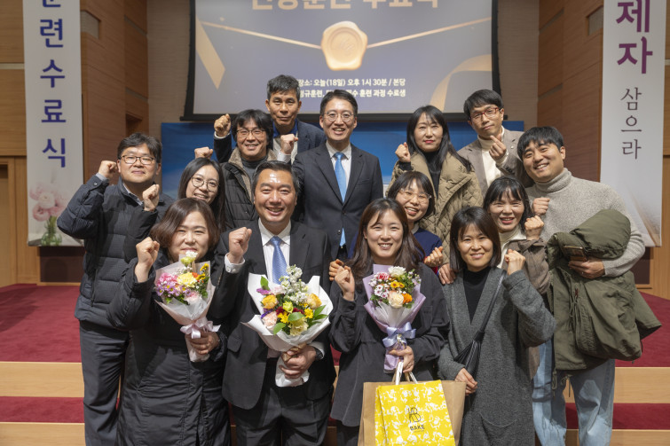 YTo1ODp7czo4OiJGaWxlTmFtZSI7czo0MDoiOThmMjUxYTQtZjU4Yi00YmMzLTk5YzktNGY2Y2RmYWNhY2EyLmpwZyI7czoxMjoiRmlsZURhdGVUaW1lIjtpOjE3Njg4ODY1ODY7czo4OiJGaWxlU2l6ZSI7aToxNDQxMzQwO3M6ODoiRmlsZVR5cGUiO2k6MjtzOjg6Ik1pbWVUeXBlIjtzOjEwOiJpbWFnZS9qcGVnIjtzOjEzOiJTZWN0aW9uc0ZvdW5kIjtzOjMwOiJBTllfVEFHLCBJRkQwLCBUSFVNQk5BSUwsIEVYSUYiO3M6ODoiQ09NUFVURUQiO2E6OTp7czo0OiJodG1sIjtzOjI2OiJ3aWR0aD0iMTc0OCIgaGVpZ2h0PSIxMTY1IiI7czo2OiJIZWlnaHQiO2k6MTE2NTtzOjU6IldpZHRoIjtpOjE3NDg7czo3OiJJc0NvbG9yIjtpOjE7czoxNzoiQnl0ZU9yZGVyTW90b3JvbGEiO2k6MDtzOjE1OiJBcGVydHVyZUZOdW1iZXIiO3M6NToiZi8zLjUiO3M6OToiQ29weXJpZ2h0IjtzOjQ6IllBQkMiO3M6MTg6IlRodW1ibmFpbC5GaWxlVHlwZSI7aToyO3M6MTg6IlRodW1ibmFpbC5NaW1lVHlwZSI7czoxMDoiaW1hZ2UvanBlZyI7fXM6NDoiTWFrZSI7czo0OiJTT05ZIjtzOjU6Ik1vZGVsIjtzOjg6IklMQ0UtN000IjtzOjExOiJYUmVzb2x1dGlvbiI7czo1OiIyNDAvMSI7czoxMToiWVJlc29sdXRpb24iO3M6NToiMjQwLzEiO3M6MTQ6IlJlc29sdXRpb25Vbml0IjtpOjI7czo4OiJTb2Z0d2FyZSI7czo1MjoiQWRvYmUgUGhvdG9zaG9wIExpZ2h0cm9vbSBDbGFzc2ljIDE0LjEuMSAoTWFjaW50b3NoKSI7czo4OiJEYXRlVGltZSI7czoxOToiMjAyNjowMToxOSAyMToyOToxMCI7czo2OiJBcnRpc3QiO3M6NzoiWUFCQ19TRyI7czo5OiJDb3B5cmlnaHQiO3M6NDoiWUFCQyI7czoxNjoiRXhpZl9JRkRfUG9pbnRlciI7aToyNTQ7czo5OiJUSFVNQk5BSUwiO2E6Njp7czoxMToiQ29tcHJlc3Npb24iO2k6NjtzOjExOiJYUmVzb2x1dGlvbiI7czo0OiI3Mi8xIjtzOjExOiJZUmVzb2x1dGlvbiI7czo0OiI3Mi8xIjtzOjE0OiJSZXNvbHV0aW9uVW5pdCI7aToyO3M6MjE6IkpQRUdJbnRlcmNoYW5nZUZvcm1hdCI7aToxMDQwO3M6Mjc6IkpQRUdJbnRlcmNoYW5nZUZvcm1hdExlbmd0aCI7aToxODQ0MTt9czoxMjoiRXhwb3N1cmVUaW1lIjtzOjU6IjEvMTAwIjtzOjc6IkZOdW1iZXIiO3M6NToiMzUvMTAiO3M6MTU6IkV4cG9zdXJlUHJvZ3JhbSI7aToxO3M6MTU6IklTT1NwZWVkUmF0aW5ncyI7aToxMjU7czoxOToiVW5kZWZpbmVkVGFnOjB4ODgzMCI7aToyO3M6MTk6IlVuZGVmaW5lZFRhZzoweDg4MzIiO2k6MTI1O3M6MTE6IkV4aWZWZXJzaW9uIjtzOjQ6IjAyMzIiO3M6MTY6IkRhdGVUaW1lT3JpZ2luYWwiO3M6MTk6IjIwMjY6MDE6MTggMTU6MDQ6MDQiO3M6MTc6IkRhdGVUaW1lRGlnaXRpemVkIjtzOjE5OiIyMDI2OjAxOjE4IDE1OjA0OjA0IjtzOjE5OiJVbmRlZmluZWRUYWc6MHg5MDEwIjtzOjY6IiswOTowMCI7czoxOToiVW5kZWZpbmVkVGFnOjB4OTAxMSI7czo2OiIrMDk6MDAiO3M6MTk6IlVuZGVmaW5lZFRhZzoweDkwMTIiO3M6NjoiKzA5OjAwIjtzOjE3OiJTaHV0dGVyU3BlZWRWYWx1ZSI7czoxNToiNjY0Mzg1Ni8xMDAwMDAwIjtzOjEzOiJBcGVydHVyZVZhbHVlIjtzOjEzOiIzNjE0NzEvMTAwMDAwIjtzOjE1OiJCcmlnaHRuZXNzVmFsdWUiO3M6OToiNzkzNC8yNTYwIjtzOjE3OiJFeHBvc3VyZUJpYXNWYWx1ZSI7czo0OiIwLzEwIjtzOjE2OiJNYXhBcGVydHVyZVZhbHVlIjtzOjc6Ijc2MC8yNTYiO3M6MTI6Ik1ldGVyaW5nTW9kZSI7aTo1O3M6MTE6IkxpZ2h0U291cmNlIjtpOjI1NTtzOjU6IkZsYXNoIjtpOjEzO3M6MTE6IkZvY2FsTGVuZ3RoIjtzOjY6IjI2MC8xMCI7czoxODoiU3ViU2VjVGltZU9yaWdpbmFsIjtzOjM6IjMxNiI7czoxOToiU3ViU2VjVGltZURpZ2l0aXplZCI7czozOiIzMTYiO3M6MTA6IkNvbG9yU3BhY2UiO2k6NjU1MzU7czoyMToiRm9jYWxQbGFuZVhSZXNvbHV0aW9uIjtzOjE0OiI2NDQ0OTMzOS8zMjc2OCI7czoyMToiRm9jYWxQbGFuZVlSZXNvbHV0aW9uIjtzOjE0OiI2NDQ0OTMzOS8zMjc2OCI7czoyNDoiRm9jYWxQbGFuZVJlc29sdXRpb25Vbml0IjtpOjM7czoxMDoiRmlsZVNvdXJjZSI7czoxOiIDIjtzOjk6IlNjZW5lVHlwZSI7czoxOiIBIjtzOjE0OiJDdXN0b21SZW5kZXJlZCI7aTowO3M6MTI6IkV4cG9zdXJlTW9kZSI7aToxO3M6MTI6IldoaXRlQmFsYW5jZSI7aToxO3M6MTY6IkRpZ2l0YWxab29tUmF0aW8iO3M6NToiMTYvMTYiO3M6MjE6IkZvY2FsTGVuZ3RoSW4zNW1tRmlsbSI7aToyNjtzOjE2OiJTY2VuZUNhcHR1cmVUeXBlIjtpOjA7czo4OiJDb250cmFzdCI7aToxO3M6MTA6IlNhdHVyYXRpb24iO2k6MTtzOjk6IlNoYXJwbmVzcyI7aTowO3M6MTk6IlVuZGVmaW5lZFRhZzoweEE0MzIiO2E6NDp7aTowO3M6NjoiMjQwLzEwIjtpOjE7czo2OiI3MDAvMTAiO2k6MjtzOjU6IjI4LzEwIjtpOjM7czo1OiIyOC8xMCI7fXM6MTk6IlVuZGVmaW5lZFRhZzoweEE0MzQiO3M6MjE6IkZFIDI0LTcwbW0gRjIuOCBHTSBJSSI7fQ==