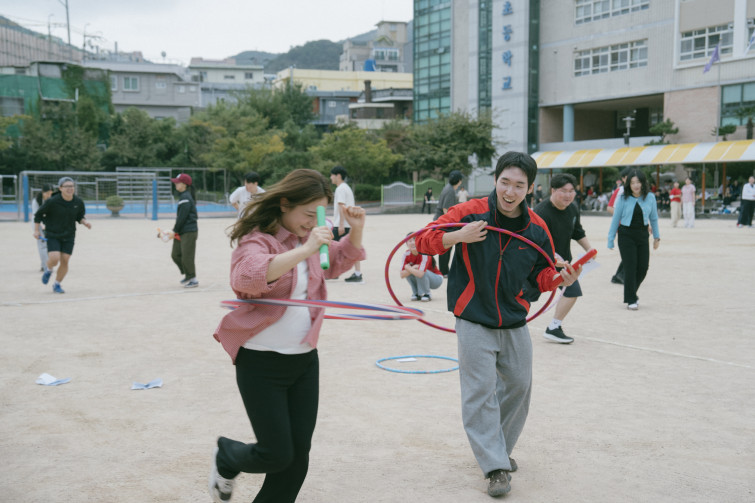 YTo1ODp7czo4OiJGaWxlTmFtZSI7czo0MDoiOTlmYzc1ZmYtZGRkYi00OWI4LWE3NjItZTM5MWFkOWZlMTZkLmpwZyI7czoxMjoiRmlsZURhdGVUaW1lIjtpOjE3NjA1MTQyNzQ7czo4OiJGaWxlU2l6ZSI7aToxMjcyNDE3O3M6ODoiRmlsZVR5cGUiO2k6MjtzOjg6Ik1pbWVUeXBlIjtzOjEwOiJpbWFnZS9qcGVnIjtzOjEzOiJTZWN0aW9uc0ZvdW5kIjtzOjMwOiJBTllfVEFHLCBJRkQwLCBUSFVNQk5BSUwsIEVYSUYiO3M6ODoiQ09NUFVURUQiO2E6OTp7czo0OiJodG1sIjtzOjI2OiJ3aWR0aD0iMTc1MiIgaGVpZ2h0PSIxMTY4IiI7czo2OiJIZWlnaHQiO2k6MTE2ODtzOjU6IldpZHRoIjtpOjE3NTI7czo3OiJJc0NvbG9yIjtpOjE7czoxNzoiQnl0ZU9yZGVyTW90b3JvbGEiO2k6MDtzOjE1OiJBcGVydHVyZUZOdW1iZXIiO3M6NToiZi80LjAiO3M6OToiQ29weXJpZ2h0IjtzOjQ6IllBQkMiO3M6MTg6IlRodW1ibmFpbC5GaWxlVHlwZSI7aToyO3M6MTg6IlRodW1ibmFpbC5NaW1lVHlwZSI7czoxMDoiaW1hZ2UvanBlZyI7fXM6NDoiTWFrZSI7czo0OiJTT05ZIjtzOjU6Ik1vZGVsIjtzOjg6IklMQ0UtN000IjtzOjExOiJYUmVzb2x1dGlvbiI7czo1OiIyNDAvMSI7czoxMToiWVJlc29sdXRpb24iO3M6NToiMjQwLzEiO3M6MTQ6IlJlc29sdXRpb25Vbml0IjtpOjI7czo4OiJTb2Z0d2FyZSI7czo1MjoiQWRvYmUgUGhvdG9zaG9wIExpZ2h0cm9vbSBDbGFzc2ljIDE0LjUuMSAoTWFjaW50b3NoKSI7czo4OiJEYXRlVGltZSI7czoxOToiMjAyNToxMDoxMyAxMzozMzo0MiI7czo2OiJBcnRpc3QiO3M6NzoiWUFCQ19TRyI7czo5OiJDb3B5cmlnaHQiO3M6NDoiWUFCQyI7czoxNjoiRXhpZl9JRkRfUG9pbnRlciI7aToyNTQ7czo5OiJUSFVNQk5BSUwiO2E6Njp7czoxMToiQ29tcHJlc3Npb24iO2k6NjtzOjExOiJYUmVzb2x1dGlvbiI7czo0OiI3Mi8xIjtzOjExOiJZUmVzb2x1dGlvbiI7czo0OiI3Mi8xIjtzOjE0OiJSZXNvbHV0aW9uVW5pdCI7aToyO3M6MjE6IkpQRUdJbnRlcmNoYW5nZUZvcm1hdCI7aToxMDQwO3M6Mjc6IkpQRUdJbnRlcmNoYW5nZUZvcm1hdExlbmd0aCI7aToxNTA1Mzt9czoxMjoiRXhwb3N1cmVUaW1lIjtzOjU6IjEvMjAwIjtzOjc6IkZOdW1iZXIiO3M6MzoiNC8xIjtzOjE1OiJFeHBvc3VyZVByb2dyYW0iO2k6MTtzOjE1OiJJU09TcGVlZFJhdGluZ3MiO2k6NDAwO3M6MTk6IlVuZGVmaW5lZFRhZzoweDg4MzAiO2k6MjtzOjE5OiJVbmRlZmluZWRUYWc6MHg4ODMyIjtpOjQwMDtzOjExOiJFeGlmVmVyc2lvbiI7czo0OiIwMjMyIjtzOjE2OiJEYXRlVGltZU9yaWdpbmFsIjtzOjE5OiIyMDI1OjEwOjEyIDE1OjIyOjU0IjtzOjE3OiJEYXRlVGltZURpZ2l0aXplZCI7czoxOToiMjAyNToxMDoxMiAxNToyMjo1NCI7czoxOToiVW5kZWZpbmVkVGFnOjB4OTAxMCI7czo2OiIrMDk6MDAiO3M6MTk6IlVuZGVmaW5lZFRhZzoweDkwMTEiO3M6NjoiKzA5OjAwIjtzOjE5OiJVbmRlZmluZWRUYWc6MHg5MDEyIjtzOjY6IiswOTowMCI7czoxNzoiU2h1dHRlclNwZWVkVmFsdWUiO3M6MTU6Ijc2NDM4NTYvMTAwMDAwMCI7czoxMzoiQXBlcnR1cmVWYWx1ZSI7czozOiI0LzEiO3M6MTU6IkJyaWdodG5lc3NWYWx1ZSI7czoxMDoiMTY5NjQvMjU2MCI7czoxNzoiRXhwb3N1cmVCaWFzVmFsdWUiO3M6NDoiMC8xMCI7czoxNjoiTWF4QXBlcnR1cmVWYWx1ZSI7czo3OiI3NjAvMjU2IjtzOjEyOiJNZXRlcmluZ01vZGUiO2k6NTtzOjExOiJMaWdodFNvdXJjZSI7aTowO3M6NToiRmxhc2giO2k6MTY7czoxMToiRm9jYWxMZW5ndGgiO3M6NjoiNDQwLzEwIjtzOjE4OiJTdWJTZWNUaW1lT3JpZ2luYWwiO3M6MzoiNjkzIjtzOjE5OiJTdWJTZWNUaW1lRGlnaXRpemVkIjtzOjM6IjY5MyI7czoxMDoiQ29sb3JTcGFjZSI7aTo2NTUzNTtzOjIxOiJGb2NhbFBsYW5lWFJlc29sdXRpb24iO3M6MTQ6IjY0NDQ5MzM5LzMyNzY4IjtzOjIxOiJGb2NhbFBsYW5lWVJlc29sdXRpb24iO3M6MTQ6IjY0NDQ5MzM5LzMyNzY4IjtzOjI0OiJGb2NhbFBsYW5lUmVzb2x1dGlvblVuaXQiO2k6MztzOjEwOiJGaWxlU291cmNlIjtzOjE6IgMiO3M6OToiU2NlbmVUeXBlIjtzOjE6IgEiO3M6MTQ6IkN1c3RvbVJlbmRlcmVkIjtpOjA7czoxMjoiRXhwb3N1cmVNb2RlIjtpOjE7czoxMjoiV2hpdGVCYWxhbmNlIjtpOjE7czoxNjoiRGlnaXRhbFpvb21SYXRpbyI7czo1OiIxNi8xNiI7czoyMToiRm9jYWxMZW5ndGhJbjM1bW1GaWxtIjtpOjQ0O3M6MTY6IlNjZW5lQ2FwdHVyZVR5cGUiO2k6MDtzOjg6IkNvbnRyYXN0IjtpOjA7czoxMDoiU2F0dXJhdGlvbiI7aTowO3M6OToiU2hhcnBuZXNzIjtpOjA7czoxOToiVW5kZWZpbmVkVGFnOjB4QTQzMiI7YTo0OntpOjA7czo2OiIyNDAvMTAiO2k6MTtzOjY6IjcwMC8xMCI7aToyO3M6NToiMjgvMTAiO2k6MztzOjU6IjI4LzEwIjt9czoxOToiVW5kZWZpbmVkVGFnOjB4QTQzNCI7czoyMToiRkUgMjQtNzBtbSBGMi44IEdNIElJIjt9