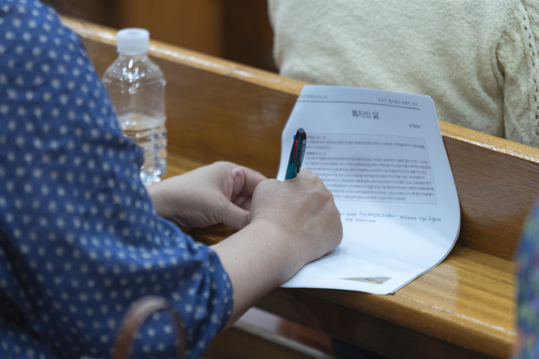 YTo1ODp7czo4OiJGaWxlTmFtZSI7czo0MDoiOWNjYThjMzAtMmY4ZC00NWZkLThjYjEtOTFkMWJkZjdiMzQ4LmpwZyI7czoxMjoiRmlsZURhdGVUaW1lIjtpOjE3NTY1NDkyMzE7czo4OiJGaWxlU2l6ZSI7aToxMDk0NjM1O3M6ODoiRmlsZVR5cGUiO2k6MjtzOjg6Ik1pbWVUeXBlIjtzOjEwOiJpbWFnZS9qcGVnIjtzOjEzOiJTZWN0aW9uc0ZvdW5kIjtzOjMwOiJBTllfVEFHLCBJRkQwLCBUSFVNQk5BSUwsIEVYSUYiO3M6ODoiQ09NUFVURUQiO2E6OTp7czo0OiJodG1sIjtzOjI2OiJ3aWR0aD0iMTczNCIgaGVpZ2h0PSIxMTU2IiI7czo2OiJIZWlnaHQiO2k6MTE1NjtzOjU6IldpZHRoIjtpOjE3MzQ7czo3OiJJc0NvbG9yIjtpOjE7czoxNzoiQnl0ZU9yZGVyTW90b3JvbGEiO2k6MDtzOjE1OiJBcGVydHVyZUZOdW1iZXIiO3M6NToiZi80LjAiO3M6OToiQ29weXJpZ2h0IjtzOjQ6IllBQkMiO3M6MTg6IlRodW1ibmFpbC5GaWxlVHlwZSI7aToyO3M6MTg6IlRodW1ibmFpbC5NaW1lVHlwZSI7czoxMDoiaW1hZ2UvanBlZyI7fXM6NDoiTWFrZSI7czo0OiJTT05ZIjtzOjU6Ik1vZGVsIjtzOjg6IklMQ0UtN000IjtzOjExOiJYUmVzb2x1dGlvbiI7czo1OiIyNDAvMSI7czoxMToiWVJlc29sdXRpb24iO3M6NToiMjQwLzEiO3M6MTQ6IlJlc29sdXRpb25Vbml0IjtpOjI7czo4OiJTb2Z0d2FyZSI7czo1MjoiQWRvYmUgUGhvdG9zaG9wIExpZ2h0cm9vbSBDbGFzc2ljIDE0LjUuMSAoTWFjaW50b3NoKSI7czo4OiJEYXRlVGltZSI7czoxOToiMjAyNTowODozMCAxOToxNTo1OCI7czo2OiJBcnRpc3QiO3M6NzoiWUFCQ19TRyI7czo5OiJDb3B5cmlnaHQiO3M6NDoiWUFCQyI7czoxNjoiRXhpZl9JRkRfUG9pbnRlciI7aToyNTQ7czo5OiJUSFVNQk5BSUwiO2E6Njp7czoxMToiQ29tcHJlc3Npb24iO2k6NjtzOjExOiJYUmVzb2x1dGlvbiI7czo0OiI3Mi8xIjtzOjExOiJZUmVzb2x1dGlvbiI7czo0OiI3Mi8xIjtzOjE0OiJSZXNvbHV0aW9uVW5pdCI7aToyO3M6MjE6IkpQRUdJbnRlcmNoYW5nZUZvcm1hdCI7aToxMDQwO3M6Mjc6IkpQRUdJbnRlcmNoYW5nZUZvcm1hdExlbmd0aCI7aToxMzI5Mjt9czoxMjoiRXhwb3N1cmVUaW1lIjtzOjQ6IjEvNjAiO3M6NzoiRk51bWJlciI7czozOiI0LzEiO3M6MTU6IkV4cG9zdXJlUHJvZ3JhbSI7aToxO3M6MTU6IklTT1NwZWVkUmF0aW5ncyI7aToyNTA7czoxOToiVW5kZWZpbmVkVGFnOjB4ODgzMCI7aToyO3M6MTk6IlVuZGVmaW5lZFRhZzoweDg4MzIiO2k6MjUwO3M6MTE6IkV4aWZWZXJzaW9uIjtzOjQ6IjAyMzIiO3M6MTY6IkRhdGVUaW1lT3JpZ2luYWwiO3M6MTk6IjIwMjU6MDg6MzAgMTQ6MjA6MTYiO3M6MTc6IkRhdGVUaW1lRGlnaXRpemVkIjtzOjE5OiIyMDI1OjA4OjMwIDE0OjIwOjE2IjtzOjE5OiJVbmRlZmluZWRUYWc6MHg5MDEwIjtzOjY6IiswOTowMCI7czoxOToiVW5kZWZpbmVkVGFnOjB4OTAxMSI7czo2OiIrMDk6MDAiO3M6MTk6IlVuZGVmaW5lZFRhZzoweDkwMTIiO3M6NjoiKzA5OjAwIjtzOjE3OiJTaHV0dGVyU3BlZWRWYWx1ZSI7czoxNToiNTkwNjg5MS8xMDAwMDAwIjtzOjEzOiJBcGVydHVyZVZhbHVlIjtzOjM6IjQvMSI7czoxNToiQnJpZ2h0bmVzc1ZhbHVlIjtzOjk6IjM4NTQvMjU2MCI7czoxNzoiRXhwb3N1cmVCaWFzVmFsdWUiO3M6NDoiMC8xMCI7czoxNjoiTWF4QXBlcnR1cmVWYWx1ZSI7czo4OiIxMDI0LzI1NiI7czoxMjoiTWV0ZXJpbmdNb2RlIjtpOjU7czoxMToiTGlnaHRTb3VyY2UiO2k6MDtzOjU6IkZsYXNoIjtpOjE2O3M6MTE6IkZvY2FsTGVuZ3RoIjtzOjc6IjE5ODAvMTAiO3M6MTg6IlN1YlNlY1RpbWVPcmlnaW5hbCI7czozOiIxOTIiO3M6MTk6IlN1YlNlY1RpbWVEaWdpdGl6ZWQiO3M6MzoiMTkyIjtzOjEwOiJDb2xvclNwYWNlIjtpOjY1NTM1O3M6MjE6IkZvY2FsUGxhbmVYUmVzb2x1dGlvbiI7czoxNDoiNjQ0NDkzMzkvMzI3NjgiO3M6MjE6IkZvY2FsUGxhbmVZUmVzb2x1dGlvbiI7czoxNDoiNjQ0NDkzMzkvMzI3NjgiO3M6MjQ6IkZvY2FsUGxhbmVSZXNvbHV0aW9uVW5pdCI7aTozO3M6MTA6IkZpbGVTb3VyY2UiO3M6MToiAyI7czo5OiJTY2VuZVR5cGUiO3M6MToiASI7czoxNDoiQ3VzdG9tUmVuZGVyZWQiO2k6MDtzOjEyOiJFeHBvc3VyZU1vZGUiO2k6MTtzOjEyOiJXaGl0ZUJhbGFuY2UiO2k6MTtzOjE2OiJEaWdpdGFsWm9vbVJhdGlvIjtzOjU6IjE2LzE2IjtzOjIxOiJGb2NhbExlbmd0aEluMzVtbUZpbG0iO2k6MTk4O3M6MTY6IlNjZW5lQ2FwdHVyZVR5cGUiO2k6MDtzOjg6IkNvbnRyYXN0IjtpOjA7czoxMDoiU2F0dXJhdGlvbiI7aTowO3M6OToiU2hhcnBuZXNzIjtpOjA7czoxOToiVW5kZWZpbmVkVGFnOjB4QTQzMiI7YTo0OntpOjA7czo2OiI3MDAvMTAiO2k6MTtzOjc6IjIwMDAvMTAiO2k6MjtzOjU6IjQwLzEwIjtpOjM7czo1OiI0MC8xMCI7fXM6MTk6IlVuZGVmaW5lZFRhZzoweEE0MzQiO3M6MjA6IkZFIDcwLTIwMG1tIEY0IEcgT1NTIjt9