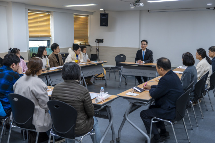 YTo1ODp7czo4OiJGaWxlTmFtZSI7czo0MDoiOWZjNDIxNDEtNmMwYS00ZmVhLWI1ZmUtODc2YThiODU5Mjg3LmpwZyI7czoxMjoiRmlsZURhdGVUaW1lIjtpOjE3NjUxNjY5NzE7czo4OiJGaWxlU2l6ZSI7aToyMjMxNjQ3O3M6ODoiRmlsZVR5cGUiO2k6MjtzOjg6Ik1pbWVUeXBlIjtzOjEwOiJpbWFnZS9qcGVnIjtzOjEzOiJTZWN0aW9uc0ZvdW5kIjtzOjMwOiJBTllfVEFHLCBJRkQwLCBUSFVNQk5BSUwsIEVYSUYiO3M6ODoiQ09NUFVURUQiO2E6OTp7czo0OiJodG1sIjtzOjI2OiJ3aWR0aD0iMjQwMCIgaGVpZ2h0PSIxNjAwIiI7czo2OiJIZWlnaHQiO2k6MTYwMDtzOjU6IldpZHRoIjtpOjI0MDA7czo3OiJJc0NvbG9yIjtpOjE7czoxNzoiQnl0ZU9yZGVyTW90b3JvbGEiO2k6MDtzOjE1OiJBcGVydHVyZUZOdW1iZXIiO3M6NToiZi8yLjgiO3M6OToiQ29weXJpZ2h0IjtzOjQ6IllBQkMiO3M6MTg6IlRodW1ibmFpbC5GaWxlVHlwZSI7aToyO3M6MTg6IlRodW1ibmFpbC5NaW1lVHlwZSI7czoxMDoiaW1hZ2UvanBlZyI7fXM6NDoiTWFrZSI7czo0OiJTT05ZIjtzOjU6Ik1vZGVsIjtzOjg6IklMQ0UtN000IjtzOjExOiJYUmVzb2x1dGlvbiI7czo1OiIyNDAvMSI7czoxMToiWVJlc29sdXRpb24iO3M6NToiMjQwLzEiO3M6MTQ6IlJlc29sdXRpb25Vbml0IjtpOjI7czo4OiJTb2Z0d2FyZSI7czo1MjoiQWRvYmUgUGhvdG9zaG9wIExpZ2h0cm9vbSBDbGFzc2ljIDE0LjEuMSAoTWFjaW50b3NoKSI7czo4OiJEYXRlVGltZSI7czoxOToiMjAyNToxMjowOCAxMzowODo1NyI7czo2OiJBcnRpc3QiO3M6NzoiWUFCQ19TRyI7czo5OiJDb3B5cmlnaHQiO3M6NDoiWUFCQyI7czoxNjoiRXhpZl9JRkRfUG9pbnRlciI7aToyNTQ7czo5OiJUSFVNQk5BSUwiO2E6Njp7czoxMToiQ29tcHJlc3Npb24iO2k6NjtzOjExOiJYUmVzb2x1dGlvbiI7czo0OiI3Mi8xIjtzOjExOiJZUmVzb2x1dGlvbiI7czo0OiI3Mi8xIjtzOjE0OiJSZXNvbHV0aW9uVW5pdCI7aToyO3M6MjE6IkpQRUdJbnRlcmNoYW5nZUZvcm1hdCI7aToxMDQwO3M6Mjc6IkpQRUdJbnRlcmNoYW5nZUZvcm1hdExlbmd0aCI7aToxNTI1OTt9czoxMjoiRXhwb3N1cmVUaW1lIjtzOjU6IjEvMjUwIjtzOjc6IkZOdW1iZXIiO3M6NToiMjgvMTAiO3M6MTU6IkV4cG9zdXJlUHJvZ3JhbSI7aToxO3M6MTU6IklTT1NwZWVkUmF0aW5ncyI7aToyMDA7czoxOToiVW5kZWZpbmVkVGFnOjB4ODgzMCI7aToyO3M6MTk6IlVuZGVmaW5lZFRhZzoweDg4MzIiO2k6MjAwO3M6MTE6IkV4aWZWZXJzaW9uIjtzOjQ6IjAyMzIiO3M6MTY6IkRhdGVUaW1lT3JpZ2luYWwiO3M6MTk6IjIwMjU6MTI6MDcgMTU6MzA6MTEiO3M6MTc6IkRhdGVUaW1lRGlnaXRpemVkIjtzOjE5OiIyMDI1OjEyOjA3IDE1OjMwOjExIjtzOjE5OiJVbmRlZmluZWRUYWc6MHg5MDEwIjtzOjY6IiswOTowMCI7czoxOToiVW5kZWZpbmVkVGFnOjB4OTAxMSI7czo2OiIrMDk6MDAiO3M6MTk6IlVuZGVmaW5lZFRhZzoweDkwMTIiO3M6NjoiKzA5OjAwIjtzOjE3OiJTaHV0dGVyU3BlZWRWYWx1ZSI7czoxNToiNzk2NTc4NC8xMDAwMDAwIjtzOjEzOiJBcGVydHVyZVZhbHVlIjtzOjE1OiIyOTcwODU0LzEwMDAwMDAiO3M6MTU6IkJyaWdodG5lc3NWYWx1ZSI7czo5OiI3NTM0LzI1NjAiO3M6MTc6IkV4cG9zdXJlQmlhc1ZhbHVlIjtzOjQ6IjAvMTAiO3M6MTY6Ik1heEFwZXJ0dXJlVmFsdWUiO3M6NzoiNzYwLzI1NiI7czoxMjoiTWV0ZXJpbmdNb2RlIjtpOjU7czoxMToiTGlnaHRTb3VyY2UiO2k6MDtzOjU6IkZsYXNoIjtpOjEzO3M6MTE6IkZvY2FsTGVuZ3RoIjtzOjY6IjQyMC8xMCI7czoxODoiU3ViU2VjVGltZU9yaWdpbmFsIjtzOjM6IjI3MyI7czoxOToiU3ViU2VjVGltZURpZ2l0aXplZCI7czozOiIyNzMiO3M6MTA6IkNvbG9yU3BhY2UiO2k6NjU1MzU7czoyMToiRm9jYWxQbGFuZVhSZXNvbHV0aW9uIjtzOjE0OiI2NDQ0OTMzOS8zMjc2OCI7czoyMToiRm9jYWxQbGFuZVlSZXNvbHV0aW9uIjtzOjE0OiI2NDQ0OTMzOS8zMjc2OCI7czoyNDoiRm9jYWxQbGFuZVJlc29sdXRpb25Vbml0IjtpOjM7czoxMDoiRmlsZVNvdXJjZSI7czoxOiIDIjtzOjk6IlNjZW5lVHlwZSI7czoxOiIBIjtzOjE0OiJDdXN0b21SZW5kZXJlZCI7aTowO3M6MTI6IkV4cG9zdXJlTW9kZSI7aToxO3M6MTI6IldoaXRlQmFsYW5jZSI7aToxO3M6MTY6IkRpZ2l0YWxab29tUmF0aW8iO3M6NToiMTYvMTYiO3M6MjE6IkZvY2FsTGVuZ3RoSW4zNW1tRmlsbSI7aTo0MjtzOjE2OiJTY2VuZUNhcHR1cmVUeXBlIjtpOjA7czo4OiJDb250cmFzdCI7aTowO3M6MTA6IlNhdHVyYXRpb24iO2k6MDtzOjk6IlNoYXJwbmVzcyI7aTowO3M6MTk6IlVuZGVmaW5lZFRhZzoweEE0MzIiO2E6NDp7aTowO3M6NjoiMjQwLzEwIjtpOjE7czo2OiI3MDAvMTAiO2k6MjtzOjU6IjI4LzEwIjtpOjM7czo1OiIyOC8xMCI7fXM6MTk6IlVuZGVmaW5lZFRhZzoweEE0MzQiO3M6MjE6IkZFIDI0LTcwbW0gRjIuOCBHTSBJSSI7fQ==