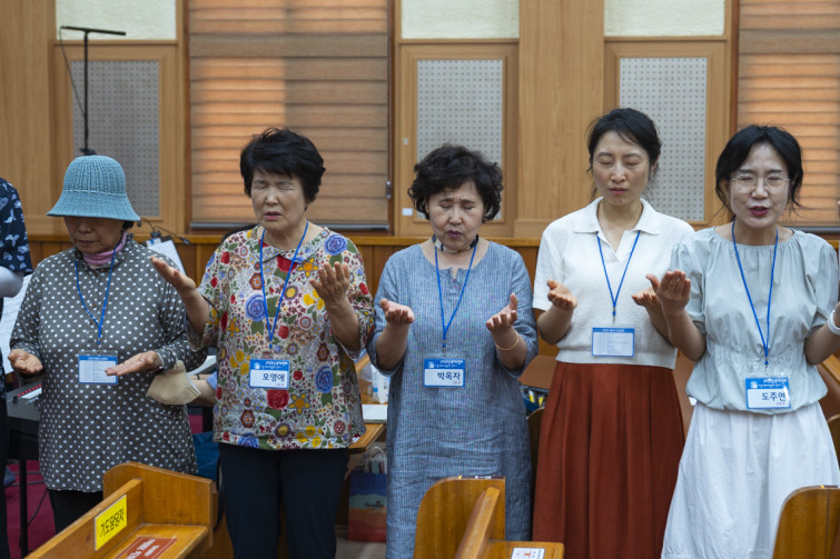 YTo1ODp7czo4OiJGaWxlTmFtZSI7czo0MDoiYTAzNDU5NWUtYjYzYi00NzdlLWIxZTgtZjg4NzBhNGY0MDUyLmpwZyI7czoxMjoiRmlsZURhdGVUaW1lIjtpOjE3NTY1NDkyNDE7czo4OiJGaWxlU2l6ZSI7aTo3OTg3OTI7czo4OiJGaWxlVHlwZSI7aToyO3M6ODoiTWltZVR5cGUiO3M6MTA6ImltYWdlL2pwZWciO3M6MTM6IlNlY3Rpb25zRm91bmQiO3M6MzA6IkFOWV9UQUcsIElGRDAsIFRIVU1CTkFJTCwgRVhJRiI7czo4OiJDT01QVVRFRCI7YTo5OntzOjQ6Imh0bWwiO3M6MjU6IndpZHRoPSIxMTM5IiBoZWlnaHQ9Ijc1OSIiO3M6NjoiSGVpZ2h0IjtpOjc1OTtzOjU6IldpZHRoIjtpOjExMzk7czo3OiJJc0NvbG9yIjtpOjE7czoxNzoiQnl0ZU9yZGVyTW90b3JvbGEiO2k6MDtzOjE1OiJBcGVydHVyZUZOdW1iZXIiO3M6NToiZi8yLjgiO3M6OToiQ29weXJpZ2h0IjtzOjQ6IllBQkMiO3M6MTg6IlRodW1ibmFpbC5GaWxlVHlwZSI7aToyO3M6MTg6IlRodW1ibmFpbC5NaW1lVHlwZSI7czoxMDoiaW1hZ2UvanBlZyI7fXM6NDoiTWFrZSI7czo0OiJTT05ZIjtzOjU6Ik1vZGVsIjtzOjg6IklMQ0UtN000IjtzOjExOiJYUmVzb2x1dGlvbiI7czo1OiIyNDAvMSI7czoxMToiWVJlc29sdXRpb24iO3M6NToiMjQwLzEiO3M6MTQ6IlJlc29sdXRpb25Vbml0IjtpOjI7czo4OiJTb2Z0d2FyZSI7czo1MjoiQWRvYmUgUGhvdG9zaG9wIExpZ2h0cm9vbSBDbGFzc2ljIDE0LjUuMSAoTWFjaW50b3NoKSI7czo4OiJEYXRlVGltZSI7czoxOToiMjAyNTowODozMCAxOToxNjoxMCI7czo2OiJBcnRpc3QiO3M6NzoiWUFCQ19TRyI7czo5OiJDb3B5cmlnaHQiO3M6NDoiWUFCQyI7czoxNjoiRXhpZl9JRkRfUG9pbnRlciI7aToyNTQ7czo5OiJUSFVNQk5BSUwiO2E6Njp7czoxMToiQ29tcHJlc3Npb24iO2k6NjtzOjExOiJYUmVzb2x1dGlvbiI7czo0OiI3Mi8xIjtzOjExOiJZUmVzb2x1dGlvbiI7czo0OiI3Mi8xIjtzOjE0OiJSZXNvbHV0aW9uVW5pdCI7aToyO3M6MjE6IkpQRUdJbnRlcmNoYW5nZUZvcm1hdCI7aToxMDQwO3M6Mjc6IkpQRUdJbnRlcmNoYW5nZUZvcm1hdExlbmd0aCI7aToxOTE1Mzt9czoxMjoiRXhwb3N1cmVUaW1lIjtzOjQ6IjEvNjAiO3M6NzoiRk51bWJlciI7czo1OiIyOC8xMCI7czoxNToiRXhwb3N1cmVQcm9ncmFtIjtpOjE7czoxNToiSVNPU3BlZWRSYXRpbmdzIjtpOjEwMDtzOjE5OiJVbmRlZmluZWRUYWc6MHg4ODMwIjtpOjI7czoxOToiVW5kZWZpbmVkVGFnOjB4ODgzMiI7aToxMDA7czoxMToiRXhpZlZlcnNpb24iO3M6NDoiMDIzMiI7czoxNjoiRGF0ZVRpbWVPcmlnaW5hbCI7czoxOToiMjAyNTowODozMCAxNjo0MToxOCI7czoxNzoiRGF0ZVRpbWVEaWdpdGl6ZWQiO3M6MTk6IjIwMjU6MDg6MzAgMTY6NDE6MTgiO3M6MTk6IlVuZGVmaW5lZFRhZzoweDkwMTAiO3M6NjoiKzA5OjAwIjtzOjE5OiJVbmRlZmluZWRUYWc6MHg5MDExIjtzOjY6IiswOTowMCI7czoxOToiVW5kZWZpbmVkVGFnOjB4OTAxMiI7czo2OiIrMDk6MDAiO3M6MTc6IlNodXR0ZXJTcGVlZFZhbHVlIjtzOjE1OiI1OTA2ODkxLzEwMDAwMDAiO3M6MTM6IkFwZXJ0dXJlVmFsdWUiO3M6MTU6IjI5NzA4NTQvMTAwMDAwMCI7czoxNToiQnJpZ2h0bmVzc1ZhbHVlIjtzOjk6IjUxMTQvMjU2MCI7czoxNzoiRXhwb3N1cmVCaWFzVmFsdWUiO3M6NDoiMC8xMCI7czoxNjoiTWF4QXBlcnR1cmVWYWx1ZSI7czo3OiI3NjAvMjU2IjtzOjEyOiJNZXRlcmluZ01vZGUiO2k6NTtzOjExOiJMaWdodFNvdXJjZSI7aTowO3M6NToiRmxhc2giO2k6MTM7czoxMToiRm9jYWxMZW5ndGgiO3M6NjoiNDIwLzEwIjtzOjE4OiJTdWJTZWNUaW1lT3JpZ2luYWwiO3M6MzoiMjY0IjtzOjE5OiJTdWJTZWNUaW1lRGlnaXRpemVkIjtzOjM6IjI2NCI7czoxMDoiQ29sb3JTcGFjZSI7aTo2NTUzNTtzOjIxOiJGb2NhbFBsYW5lWFJlc29sdXRpb24iO3M6MTQ6IjY0NDQ5MzM5LzMyNzY4IjtzOjIxOiJGb2NhbFBsYW5lWVJlc29sdXRpb24iO3M6MTQ6IjY0NDQ5MzM5LzMyNzY4IjtzOjI0OiJGb2NhbFBsYW5lUmVzb2x1dGlvblVuaXQiO2k6MztzOjEwOiJGaWxlU291cmNlIjtzOjE6IgMiO3M6OToiU2NlbmVUeXBlIjtzOjE6IgEiO3M6MTQ6IkN1c3RvbVJlbmRlcmVkIjtpOjA7czoxMjoiRXhwb3N1cmVNb2RlIjtpOjE7czoxMjoiV2hpdGVCYWxhbmNlIjtpOjE7czoxNjoiRGlnaXRhbFpvb21SYXRpbyI7czo1OiIxNi8xNiI7czoyMToiRm9jYWxMZW5ndGhJbjM1bW1GaWxtIjtpOjYzO3M6MTY6IlNjZW5lQ2FwdHVyZVR5cGUiO2k6MDtzOjg6IkNvbnRyYXN0IjtpOjA7czoxMDoiU2F0dXJhdGlvbiI7aTowO3M6OToiU2hhcnBuZXNzIjtpOjA7czoxOToiVW5kZWZpbmVkVGFnOjB4QTQzMiI7YTo0OntpOjA7czo2OiIyNDAvMTAiO2k6MTtzOjY6IjcwMC8xMCI7aToyO3M6NToiMjgvMTAiO2k6MztzOjU6IjI4LzEwIjt9czoxOToiVW5kZWZpbmVkVGFnOjB4QTQzNCI7czoyMToiRkUgMjQtNzBtbSBGMi44IEdNIElJIjt9