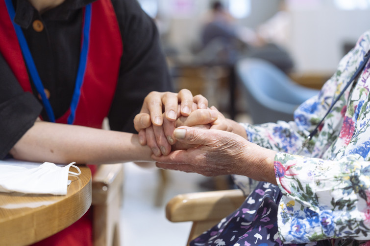 YTo1ODp7czo4OiJGaWxlTmFtZSI7czo0MDoiYTJhZmY3OTItNTI0ZS00NDhlLWE1ZDctNzJlYmJiNWVmNTE0LmpwZyI7czoxMjoiRmlsZURhdGVUaW1lIjtpOjE3NTI3Mzg5OTg7czo4OiJGaWxlU2l6ZSI7aToxMjQ0ODIxO3M6ODoiRmlsZVR5cGUiO2k6MjtzOjg6Ik1pbWVUeXBlIjtzOjEwOiJpbWFnZS9qcGVnIjtzOjEzOiJTZWN0aW9uc0ZvdW5kIjtzOjMwOiJBTllfVEFHLCBJRkQwLCBUSFVNQk5BSUwsIEVYSUYiO3M6ODoiQ09NUFVURUQiO2E6OTp7czo0OiJodG1sIjtzOjI2OiJ3aWR0aD0iMTc1MiIgaGVpZ2h0PSIxMTY4IiI7czo2OiJIZWlnaHQiO2k6MTE2ODtzOjU6IldpZHRoIjtpOjE3NTI7czo3OiJJc0NvbG9yIjtpOjE7czoxNzoiQnl0ZU9yZGVyTW90b3JvbGEiO2k6MDtzOjE1OiJBcGVydHVyZUZOdW1iZXIiO3M6NToiZi8yLjgiO3M6OToiQ29weXJpZ2h0IjtzOjQ6IllBQkMiO3M6MTg6IlRodW1ibmFpbC5GaWxlVHlwZSI7aToyO3M6MTg6IlRodW1ibmFpbC5NaW1lVHlwZSI7czoxMDoiaW1hZ2UvanBlZyI7fXM6NDoiTWFrZSI7czo0OiJTT05ZIjtzOjU6Ik1vZGVsIjtzOjg6IklMQ0UtN000IjtzOjExOiJYUmVzb2x1dGlvbiI7czo1OiIyNDAvMSI7czoxMToiWVJlc29sdXRpb24iO3M6NToiMjQwLzEiO3M6MTQ6IlJlc29sdXRpb25Vbml0IjtpOjI7czo4OiJTb2Z0d2FyZSI7czo1MDoiQWRvYmUgUGhvdG9zaG9wIExpZ2h0cm9vbSBDbGFzc2ljIDE0LjQgKE1hY2ludG9zaCkiO3M6ODoiRGF0ZVRpbWUiO3M6MTk6IjIwMjU6MDc6MTcgMTY6NTE6MzkiO3M6NjoiQXJ0aXN0IjtzOjc6IllBQkNfU0ciO3M6OToiQ29weXJpZ2h0IjtzOjQ6IllBQkMiO3M6MTY6IkV4aWZfSUZEX1BvaW50ZXIiO2k6MjUyO3M6OToiVEhVTUJOQUlMIjthOjY6e3M6MTE6IkNvbXByZXNzaW9uIjtpOjY7czoxMToiWFJlc29sdXRpb24iO3M6NDoiNzIvMSI7czoxMToiWVJlc29sdXRpb24iO3M6NDoiNzIvMSI7czoxNDoiUmVzb2x1dGlvblVuaXQiO2k6MjtzOjIxOiJKUEVHSW50ZXJjaGFuZ2VGb3JtYXQiO2k6MTAzODtzOjI3OiJKUEVHSW50ZXJjaGFuZ2VGb3JtYXRMZW5ndGgiO2k6MTU2NDc7fXM6MTI6IkV4cG9zdXJlVGltZSI7czo1OiIxLzIwMCI7czo3OiJGTnVtYmVyIjtzOjU6IjI4LzEwIjtzOjE1OiJFeHBvc3VyZVByb2dyYW0iO2k6MTtzOjE1OiJJU09TcGVlZFJhdGluZ3MiO2k6NjQwO3M6MTk6IlVuZGVmaW5lZFRhZzoweDg4MzAiO2k6MjtzOjE5OiJVbmRlZmluZWRUYWc6MHg4ODMyIjtpOjY0MDtzOjExOiJFeGlmVmVyc2lvbiI7czo0OiIwMjMyIjtzOjE2OiJEYXRlVGltZU9yaWdpbmFsIjtzOjE5OiIyMDI1OjA3OjE3IDEwOjUxOjU0IjtzOjE3OiJEYXRlVGltZURpZ2l0aXplZCI7czoxOToiMjAyNTowNzoxNyAxMDo1MTo1NCI7czoxOToiVW5kZWZpbmVkVGFnOjB4OTAxMCI7czo2OiIrMDk6MDAiO3M6MTk6IlVuZGVmaW5lZFRhZzoweDkwMTEiO3M6NjoiKzA5OjAwIjtzOjE5OiJVbmRlZmluZWRUYWc6MHg5MDEyIjtzOjY6IiswOTowMCI7czoxNzoiU2h1dHRlclNwZWVkVmFsdWUiO3M6MTU6Ijc2NDM4NTYvMTAwMDAwMCI7czoxMzoiQXBlcnR1cmVWYWx1ZSI7czoxNToiMjk3MDg1NC8xMDAwMDAwIjtzOjE1OiJCcmlnaHRuZXNzVmFsdWUiO3M6OToiNDkyNC8yNTYwIjtzOjE3OiJFeHBvc3VyZUJpYXNWYWx1ZSI7czo0OiIwLzEwIjtzOjE2OiJNYXhBcGVydHVyZVZhbHVlIjtzOjc6Ijc2MC8yNTYiO3M6MTI6Ik1ldGVyaW5nTW9kZSI7aTo1O3M6MTE6IkxpZ2h0U291cmNlIjtpOjA7czo1OiJGbGFzaCI7aToxNjtzOjExOiJGb2NhbExlbmd0aCI7czo2OiI3MDAvMTAiO3M6MTg6IlN1YlNlY1RpbWVPcmlnaW5hbCI7czozOiIyMjMiO3M6MTk6IlN1YlNlY1RpbWVEaWdpdGl6ZWQiO3M6MzoiMjIzIjtzOjEwOiJDb2xvclNwYWNlIjtpOjY1NTM1O3M6MjE6IkZvY2FsUGxhbmVYUmVzb2x1dGlvbiI7czoxNDoiNjQ0NDkzMzkvMzI3NjgiO3M6MjE6IkZvY2FsUGxhbmVZUmVzb2x1dGlvbiI7czoxNDoiNjQ0NDkzMzkvMzI3NjgiO3M6MjQ6IkZvY2FsUGxhbmVSZXNvbHV0aW9uVW5pdCI7aTozO3M6MTA6IkZpbGVTb3VyY2UiO3M6MToiAyI7czo5OiJTY2VuZVR5cGUiO3M6MToiASI7czoxNDoiQ3VzdG9tUmVuZGVyZWQiO2k6MDtzOjEyOiJFeHBvc3VyZU1vZGUiO2k6MTtzOjEyOiJXaGl0ZUJhbGFuY2UiO2k6MTtzOjE2OiJEaWdpdGFsWm9vbVJhdGlvIjtzOjU6IjE2LzE2IjtzOjIxOiJGb2NhbExlbmd0aEluMzVtbUZpbG0iO2k6NzA7czoxNjoiU2NlbmVDYXB0dXJlVHlwZSI7aTowO3M6ODoiQ29udHJhc3QiO2k6MDtzOjEwOiJTYXR1cmF0aW9uIjtpOjA7czo5OiJTaGFycG5lc3MiO2k6MDtzOjE5OiJVbmRlZmluZWRUYWc6MHhBNDMyIjthOjQ6e2k6MDtzOjY6IjI0MC8xMCI7aToxO3M6NjoiNzAwLzEwIjtpOjI7czo1OiIyOC8xMCI7aTozO3M6NToiMjgvMTAiO31zOjE5OiJVbmRlZmluZWRUYWc6MHhBNDM0IjtzOjIxOiJGRSAyNC03MG1tIEYyLjggR00gSUkiO30=