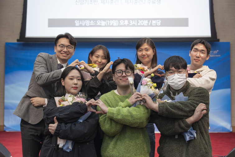 YTo1ODp7czo4OiJGaWxlTmFtZSI7czo0MDoiYTkzY2Q5MGQtMmMyZS00MmI1LTk2MDUtYjQ2YjZkZjdiZGY5LmpwZyI7czoxMjoiRmlsZURhdGVUaW1lIjtpOjE3Mzc0MjU1Mzk7czo4OiJGaWxlU2l6ZSI7aToxMzU4NTUyO3M6ODoiRmlsZVR5cGUiO2k6MjtzOjg6Ik1pbWVUeXBlIjtzOjEwOiJpbWFnZS9qcGVnIjtzOjEzOiJTZWN0aW9uc0ZvdW5kIjtzOjMwOiJBTllfVEFHLCBJRkQwLCBUSFVNQk5BSUwsIEVYSUYiO3M6ODoiQ09NUFVURUQiO2E6OTp7czo0OiJodG1sIjtzOjI2OiJ3aWR0aD0iMTc0OSIgaGVpZ2h0PSIxMTY2IiI7czo2OiJIZWlnaHQiO2k6MTE2NjtzOjU6IldpZHRoIjtpOjE3NDk7czo3OiJJc0NvbG9yIjtpOjE7czoxNzoiQnl0ZU9yZGVyTW90b3JvbGEiO2k6MDtzOjE1OiJBcGVydHVyZUZOdW1iZXIiO3M6NToiZi8zLjUiO3M6OToiQ29weXJpZ2h0IjtzOjQ6IllBQkMiO3M6MTg6IlRodW1ibmFpbC5GaWxlVHlwZSI7aToyO3M6MTg6IlRodW1ibmFpbC5NaW1lVHlwZSI7czoxMDoiaW1hZ2UvanBlZyI7fXM6NDoiTWFrZSI7czo0OiJTT05ZIjtzOjU6Ik1vZGVsIjtzOjg6IklMQ0UtN000IjtzOjExOiJYUmVzb2x1dGlvbiI7czo1OiIyNDAvMSI7czoxMToiWVJlc29sdXRpb24iO3M6NToiMjQwLzEiO3M6MTQ6IlJlc29sdXRpb25Vbml0IjtpOjI7czo4OiJTb2Z0d2FyZSI7czo1MjoiQWRvYmUgUGhvdG9zaG9wIExpZ2h0cm9vbSBDbGFzc2ljIDE0LjAuMSAoTWFjaW50b3NoKSI7czo4OiJEYXRlVGltZSI7czoxOToiMjAyNTowMToyMSAxMDo0Nzo0NCI7czo2OiJBcnRpc3QiO3M6NzoiWUFCQ19TRyI7czo5OiJDb3B5cmlnaHQiO3M6NDoiWUFCQyI7czoxNjoiRXhpZl9JRkRfUG9pbnRlciI7aToyNTQ7czo5OiJUSFVNQk5BSUwiO2E6Njp7czoxMToiQ29tcHJlc3Npb24iO2k6NjtzOjExOiJYUmVzb2x1dGlvbiI7czo0OiI3Mi8xIjtzOjExOiJZUmVzb2x1dGlvbiI7czo0OiI3Mi8xIjtzOjE0OiJSZXNvbHV0aW9uVW5pdCI7aToyO3M6MjE6IkpQRUdJbnRlcmNoYW5nZUZvcm1hdCI7aToxMDQwO3M6Mjc6IkpQRUdJbnRlcmNoYW5nZUZvcm1hdExlbmd0aCI7aToxNjAzMzt9czoxMjoiRXhwb3N1cmVUaW1lIjtzOjU6IjEvMjUwIjtzOjc6IkZOdW1iZXIiO3M6NToiMzUvMTAiO3M6MTU6IkV4cG9zdXJlUHJvZ3JhbSI7aToxO3M6MTU6IklTT1NwZWVkUmF0aW5ncyI7aTo4MDA7czoxOToiVW5kZWZpbmVkVGFnOjB4ODgzMCI7aToyO3M6MTk6IlVuZGVmaW5lZFRhZzoweDg4MzIiO2k6ODAwO3M6MTE6IkV4aWZWZXJzaW9uIjtzOjQ6IjAyMzIiO3M6MTY6IkRhdGVUaW1lT3JpZ2luYWwiO3M6MTk6IjIwMjU6MDE6MTkgMTY6MTg6NDciO3M6MTc6IkRhdGVUaW1lRGlnaXRpemVkIjtzOjE5OiIyMDI1OjAxOjE5IDE2OjE4OjQ3IjtzOjE5OiJVbmRlZmluZWRUYWc6MHg5MDEwIjtzOjY6IiswOTowMCI7czoxOToiVW5kZWZpbmVkVGFnOjB4OTAxMSI7czo2OiIrMDk6MDAiO3M6MTk6IlVuZGVmaW5lZFRhZzoweDkwMTIiO3M6NjoiKzA5OjAwIjtzOjE3OiJTaHV0dGVyU3BlZWRWYWx1ZSI7czoxNToiNzk2NTc4NC8xMDAwMDAwIjtzOjEzOiJBcGVydHVyZVZhbHVlIjtzOjEzOiIzNjE0NzEvMTAwMDAwIjtzOjE1OiJCcmlnaHRuZXNzVmFsdWUiO3M6OToiNzQ3NC8yNTYwIjtzOjE3OiJFeHBvc3VyZUJpYXNWYWx1ZSI7czo0OiIwLzEwIjtzOjE2OiJNYXhBcGVydHVyZVZhbHVlIjtzOjc6Ijc2MC8yNTYiO3M6MTI6Ik1ldGVyaW5nTW9kZSI7aToyNTU7czoxMToiTGlnaHRTb3VyY2UiO2k6MDtzOjU6IkZsYXNoIjtpOjEzO3M6MTE6IkZvY2FsTGVuZ3RoIjtzOjY6IjQ5MC8xMCI7czoxODoiU3ViU2VjVGltZU9yaWdpbmFsIjtzOjM6IjQ1MSI7czoxOToiU3ViU2VjVGltZURpZ2l0aXplZCI7czozOiI0NTEiO3M6MTA6IkNvbG9yU3BhY2UiO2k6NjU1MzU7czoyMToiRm9jYWxQbGFuZVhSZXNvbHV0aW9uIjtzOjE0OiI2NDQ0OTMzOS8zMjc2OCI7czoyMToiRm9jYWxQbGFuZVlSZXNvbHV0aW9uIjtzOjE0OiI2NDQ0OTMzOS8zMjc2OCI7czoyNDoiRm9jYWxQbGFuZVJlc29sdXRpb25Vbml0IjtpOjM7czoxMDoiRmlsZVNvdXJjZSI7czoxOiIDIjtzOjk6IlNjZW5lVHlwZSI7czoxOiIBIjtzOjE0OiJDdXN0b21SZW5kZXJlZCI7aTowO3M6MTI6IkV4cG9zdXJlTW9kZSI7aToxO3M6MTI6IldoaXRlQmFsYW5jZSI7aToxO3M6MTY6IkRpZ2l0YWxab29tUmF0aW8iO3M6NToiMTYvMTYiO3M6MjE6IkZvY2FsTGVuZ3RoSW4zNW1tRmlsbSI7aTo0OTtzOjE2OiJTY2VuZUNhcHR1cmVUeXBlIjtpOjA7czo4OiJDb250cmFzdCI7aTowO3M6MTA6IlNhdHVyYXRpb24iO2k6MDtzOjk6IlNoYXJwbmVzcyI7aTowO3M6MTk6IlVuZGVmaW5lZFRhZzoweEE0MzIiO2E6NDp7aTowO3M6NjoiMjQwLzEwIjtpOjE7czo2OiI3MDAvMTAiO2k6MjtzOjU6IjI4LzEwIjtpOjM7czo1OiIyOC8xMCI7fXM6MTk6IlVuZGVmaW5lZFRhZzoweEE0MzQiO3M6MjE6IkZFIDI0LTcwbW0gRjIuOCBHTSBJSSI7fQ==