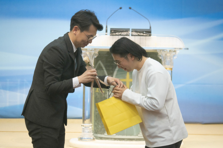 YTo1Nzp7czo4OiJGaWxlTmFtZSI7czo0MDoiYWFiMTcyYWUtNTgzOS00NGRkLTllNjctYzg0ZjhmODM5YTMwLmpwZyI7czoxMjoiRmlsZURhdGVUaW1lIjtpOjE3MDcyMTg1NzM7czo4OiJGaWxlU2l6ZSI7aToxMDM1OTE1O3M6ODoiRmlsZVR5cGUiO2k6MjtzOjg6Ik1pbWVUeXBlIjtzOjEwOiJpbWFnZS9qcGVnIjtzOjEzOiJTZWN0aW9uc0ZvdW5kIjtzOjMwOiJBTllfVEFHLCBJRkQwLCBUSFVNQk5BSUwsIEVYSUYiO3M6ODoiQ09NUFVURUQiO2E6MTA6e3M6NDoiaHRtbCI7czoyNjoid2lkdGg9IjE3MzIiIGhlaWdodD0iMTE1NCIiO3M6NjoiSGVpZ2h0IjtpOjExNTQ7czo1OiJXaWR0aCI7aToxNzMyO3M6NzoiSXNDb2xvciI7aToxO3M6MTc6IkJ5dGVPcmRlck1vdG9yb2xhIjtpOjA7czo4OiJDQ0RXaWR0aCI7czozOiI4bW0iO3M6MTU6IkFwZXJ0dXJlRk51bWJlciI7czo1OiJmLzQuMCI7czo5OiJDb3B5cmlnaHQiO3M6NDoiWUFCQyI7czoxODoiVGh1bWJuYWlsLkZpbGVUeXBlIjtpOjI7czoxODoiVGh1bWJuYWlsLk1pbWVUeXBlIjtzOjEwOiJpbWFnZS9qcGVnIjt9czo0OiJNYWtlIjtzOjQ6IlNPTlkiO3M6NToiTW9kZWwiO3M6ODoiSUxDRS03TTQiO3M6MTE6IlhSZXNvbHV0aW9uIjtzOjU6IjI0MC8xIjtzOjExOiJZUmVzb2x1dGlvbiI7czo1OiIyNDAvMSI7czoxNDoiUmVzb2x1dGlvblVuaXQiO2k6MjtzOjg6IlNvZnR3YXJlIjtzOjUwOiJBZG9iZSBQaG90b3Nob3AgTGlnaHRyb29tIENsYXNzaWMgMTMuMSAoTWFjaW50b3NoKSI7czo4OiJEYXRlVGltZSI7czoxOToiMjAyNDowMTozMCAxNDoyNTozNyI7czo2OiJBcnRpc3QiO3M6NzoiWUFCQ19TRyI7czoxNjoiWUNiQ3JQb3NpdGlvbmluZyI7aToyO3M6MTk6IlJlZmVyZW5jZUJsYWNrV2hpdGUiO2E6Njp7aTowO3M6MzoiMC8xIjtpOjE7czo1OiIyNTUvMSI7aToyO3M6NToiMTI4LzEiO2k6MztzOjU6IjI1NS8xIjtpOjQ7czo1OiIxMjgvMSI7aTo1O3M6NToiMjU1LzEiO31zOjk6IkNvcHlyaWdodCI7czo0OiJZQUJDIjtzOjE2OiJFeGlmX0lGRF9Qb2ludGVyIjtpOjMyNDtzOjk6IlRIVU1CTkFJTCI7YTo2OntzOjExOiJDb21wcmVzc2lvbiI7aTo2O3M6MTE6IlhSZXNvbHV0aW9uIjtzOjU6IjI0MC8xIjtzOjExOiJZUmVzb2x1dGlvbiI7czo1OiIyNDAvMSI7czoxNDoiUmVzb2x1dGlvblVuaXQiO2k6MjtzOjIxOiJKUEVHSW50ZXJjaGFuZ2VGb3JtYXQiO2k6OTk2O3M6Mjc6IkpQRUdJbnRlcmNoYW5nZUZvcm1hdExlbmd0aCI7aToxMzgxMTt9czoxMjoiRXhwb3N1cmVUaW1lIjtzOjU6IjEvNTAwIjtzOjc6IkZOdW1iZXIiO3M6MzoiNC8xIjtzOjE1OiJFeHBvc3VyZVByb2dyYW0iO2k6MTtzOjE1OiJJU09TcGVlZFJhdGluZ3MiO2k6MTAwMDtzOjExOiJFeGlmVmVyc2lvbiI7czo0OiIwMjIxIjtzOjE2OiJEYXRlVGltZU9yaWdpbmFsIjtzOjE5OiIyMDI0OjAxOjI4IDE1OjU1OjIwIjtzOjE3OiJEYXRlVGltZURpZ2l0aXplZCI7czoxOToiMjAyNDowMToyOCAxNTo1NToyMCI7czoyMzoiQ29tcG9uZW50c0NvbmZpZ3VyYXRpb24iO3M6NDoiAQIDACI7czoxNzoiU2h1dHRlclNwZWVkVmFsdWUiO3M6MTU6Ijg5NjU3ODQvMTAwMDAwMCI7czoxMzoiQXBlcnR1cmVWYWx1ZSI7czozOiI0LzEiO3M6MTU6IkJyaWdodG5lc3NWYWx1ZSI7czo5OiI4NzE0LzI1NjAiO3M6MTc6IkV4cG9zdXJlQmlhc1ZhbHVlIjtzOjQ6IjAvMTAiO3M6MTY6Ik1heEFwZXJ0dXJlVmFsdWUiO3M6ODoiMTAyNC8yNTYiO3M6MTI6Ik1ldGVyaW5nTW9kZSI7aTo1O3M6MTE6IkxpZ2h0U291cmNlIjtpOjA7czo1OiJGbGFzaCI7aToxNjtzOjExOiJGb2NhbExlbmd0aCI7czo3OiIxMjUwLzEwIjtzOjE4OiJTdWJTZWNUaW1lT3JpZ2luYWwiO3M6MzoiNTExIjtzOjE5OiJTdWJTZWNUaW1lRGlnaXRpemVkIjtzOjM6IjUxMSI7czoxNToiRmxhc2hQaXhWZXJzaW9uIjtzOjQ6IjAxMDAiO3M6MTA6IkNvbG9yU3BhY2UiO2k6NjU1MzU7czoxNDoiRXhpZkltYWdlV2lkdGgiO2k6MTczMjtzOjE1OiJFeGlmSW1hZ2VMZW5ndGgiO2k6MTE1NDtzOjIxOiJGb2NhbFBsYW5lWFJlc29sdXRpb24iO3M6MTQ6IjY0NDQ5MzM5LzMyNzY4IjtzOjIxOiJGb2NhbFBsYW5lWVJlc29sdXRpb24iO3M6MTQ6IjY0NDQ5MzM5LzMyNzY4IjtzOjI0OiJGb2NhbFBsYW5lUmVzb2x1dGlvblVuaXQiO2k6MztzOjEwOiJGaWxlU291cmNlIjtzOjE6IgMiO3M6OToiU2NlbmVUeXBlIjtzOjE6IgEiO3M6MTQ6IkN1c3RvbVJlbmRlcmVkIjtpOjA7czoxMjoiRXhwb3N1cmVNb2RlIjtpOjE7czoxMjoiV2hpdGVCYWxhbmNlIjtpOjE7czoxNjoiRGlnaXRhbFpvb21SYXRpbyI7czo1OiIxNi8xNiI7czoyMToiRm9jYWxMZW5ndGhJbjM1bW1GaWxtIjtpOjEyNTtzOjE2OiJTY2VuZUNhcHR1cmVUeXBlIjtpOjA7czo4OiJDb250cmFzdCI7aTowO3M6MTA6IlNhdHVyYXRpb24iO2k6MDtzOjk6IlNoYXJwbmVzcyI7aTowO30=