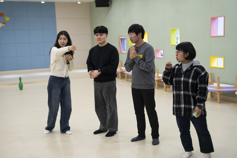 YTo1ODp7czo4OiJGaWxlTmFtZSI7czo0MDoiYWI1NDU0YzItYjE5Yy00NzFiLWI3YmYtY2I0ZDQ0ODFjYzQyLmpwZyI7czoxMjoiRmlsZURhdGVUaW1lIjtpOjE3NDIyNTkyNDQ7czo4OiJGaWxlU2l6ZSI7aTo4NzM0Mzk7czo4OiJGaWxlVHlwZSI7aToyO3M6ODoiTWltZVR5cGUiO3M6MTA6ImltYWdlL2pwZWciO3M6MTM6IlNlY3Rpb25zRm91bmQiO3M6MzA6IkFOWV9UQUcsIElGRDAsIFRIVU1CTkFJTCwgRVhJRiI7czo4OiJDT01QVVRFRCI7YTo5OntzOjQ6Imh0bWwiO3M6MjY6IndpZHRoPSIxNzUyIiBoZWlnaHQ9IjExNjgiIjtzOjY6IkhlaWdodCI7aToxMTY4O3M6NToiV2lkdGgiO2k6MTc1MjtzOjc6IklzQ29sb3IiO2k6MTtzOjE3OiJCeXRlT3JkZXJNb3Rvcm9sYSI7aTowO3M6MTU6IkFwZXJ0dXJlRk51bWJlciI7czo1OiJmLzIuOCI7czo5OiJDb3B5cmlnaHQiO3M6NDoiWUFCQyI7czoxODoiVGh1bWJuYWlsLkZpbGVUeXBlIjtpOjI7czoxODoiVGh1bWJuYWlsLk1pbWVUeXBlIjtzOjEwOiJpbWFnZS9qcGVnIjt9czo0OiJNYWtlIjtzOjQ6IlNPTlkiO3M6NToiTW9kZWwiO3M6ODoiSUxDRS03TTQiO3M6MTE6IlhSZXNvbHV0aW9uIjtzOjU6IjI0MC8xIjtzOjExOiJZUmVzb2x1dGlvbiI7czo1OiIyNDAvMSI7czoxNDoiUmVzb2x1dGlvblVuaXQiO2k6MjtzOjg6IlNvZnR3YXJlIjtzOjUwOiJBZG9iZSBQaG90b3Nob3AgTGlnaHRyb29tIENsYXNzaWMgMTQuMiAoTWFjaW50b3NoKSI7czo4OiJEYXRlVGltZSI7czoxOToiMjAyNTowMzoxOCAwOTo1MjozNyI7czo2OiJBcnRpc3QiO3M6NzoiWUFCQ19TRyI7czo5OiJDb3B5cmlnaHQiO3M6NDoiWUFCQyI7czoxNjoiRXhpZl9JRkRfUG9pbnRlciI7aToyNTI7czo5OiJUSFVNQk5BSUwiO2E6Njp7czoxMToiQ29tcHJlc3Npb24iO2k6NjtzOjExOiJYUmVzb2x1dGlvbiI7czo0OiI3Mi8xIjtzOjExOiJZUmVzb2x1dGlvbiI7czo0OiI3Mi8xIjtzOjE0OiJSZXNvbHV0aW9uVW5pdCI7aToyO3M6MjE6IkpQRUdJbnRlcmNoYW5nZUZvcm1hdCI7aToxMDM4O3M6Mjc6IkpQRUdJbnRlcmNoYW5nZUZvcm1hdExlbmd0aCI7aToxMjM3Njt9czoxMjoiRXhwb3N1cmVUaW1lIjtzOjU6IjEvMTAwIjtzOjc6IkZOdW1iZXIiO3M6NToiMjgvMTAiO3M6MTU6IkV4cG9zdXJlUHJvZ3JhbSI7aToxO3M6MTU6IklTT1NwZWVkUmF0aW5ncyI7aToxMjU7czoxOToiVW5kZWZpbmVkVGFnOjB4ODgzMCI7aToyO3M6MTk6IlVuZGVmaW5lZFRhZzoweDg4MzIiO2k6MTI1O3M6MTE6IkV4aWZWZXJzaW9uIjtzOjQ6IjAyMzIiO3M6MTY6IkRhdGVUaW1lT3JpZ2luYWwiO3M6MTk6IjIwMjU6MDM6MTYgMTU6NTA6NTUiO3M6MTc6IkRhdGVUaW1lRGlnaXRpemVkIjtzOjE5OiIyMDI1OjAzOjE2IDE1OjUwOjU1IjtzOjE5OiJVbmRlZmluZWRUYWc6MHg5MDEwIjtzOjY6IiswOTowMCI7czoxOToiVW5kZWZpbmVkVGFnOjB4OTAxMSI7czo2OiIrMDk6MDAiO3M6MTk6IlVuZGVmaW5lZFRhZzoweDkwMTIiO3M6NjoiKzA5OjAwIjtzOjE3OiJTaHV0dGVyU3BlZWRWYWx1ZSI7czoxNToiNjY0Mzg1Ni8xMDAwMDAwIjtzOjEzOiJBcGVydHVyZVZhbHVlIjtzOjE1OiIyOTcwODU0LzEwMDAwMDAiO3M6MTU6IkJyaWdodG5lc3NWYWx1ZSI7czo5OiI5MjM0LzI1NjAiO3M6MTc6IkV4cG9zdXJlQmlhc1ZhbHVlIjtzOjQ6IjAvMTAiO3M6MTY6Ik1heEFwZXJ0dXJlVmFsdWUiO3M6NzoiNzYwLzI1NiI7czoxMjoiTWV0ZXJpbmdNb2RlIjtpOjU7czoxMToiTGlnaHRTb3VyY2UiO2k6MDtzOjU6IkZsYXNoIjtpOjEzO3M6MTE6IkZvY2FsTGVuZ3RoIjtzOjY6IjUxMC8xMCI7czoxODoiU3ViU2VjVGltZU9yaWdpbmFsIjtzOjM6IjI0OSI7czoxOToiU3ViU2VjVGltZURpZ2l0aXplZCI7czozOiIyNDkiO3M6MTA6IkNvbG9yU3BhY2UiO2k6NjU1MzU7czoyMToiRm9jYWxQbGFuZVhSZXNvbHV0aW9uIjtzOjE0OiI2NDQ0OTMzOS8zMjc2OCI7czoyMToiRm9jYWxQbGFuZVlSZXNvbHV0aW9uIjtzOjE0OiI2NDQ0OTMzOS8zMjc2OCI7czoyNDoiRm9jYWxQbGFuZVJlc29sdXRpb25Vbml0IjtpOjM7czoxMDoiRmlsZVNvdXJjZSI7czoxOiIDIjtzOjk6IlNjZW5lVHlwZSI7czoxOiIBIjtzOjE0OiJDdXN0b21SZW5kZXJlZCI7aTowO3M6MTI6IkV4cG9zdXJlTW9kZSI7aToxO3M6MTI6IldoaXRlQmFsYW5jZSI7aTowO3M6MTY6IkRpZ2l0YWxab29tUmF0aW8iO3M6NToiMTYvMTYiO3M6MjE6IkZvY2FsTGVuZ3RoSW4zNW1tRmlsbSI7aTo1MTtzOjE2OiJTY2VuZUNhcHR1cmVUeXBlIjtpOjA7czo4OiJDb250cmFzdCI7aTowO3M6MTA6IlNhdHVyYXRpb24iO2k6MDtzOjk6IlNoYXJwbmVzcyI7aTowO3M6MTk6IlVuZGVmaW5lZFRhZzoweEE0MzIiO2E6NDp7aTowO3M6NjoiMjQwLzEwIjtpOjE7czo2OiI3MDAvMTAiO2k6MjtzOjU6IjI4LzEwIjtpOjM7czo1OiIyOC8xMCI7fXM6MTk6IlVuZGVmaW5lZFRhZzoweEE0MzQiO3M6MjE6IkZFIDI0LTcwbW0gRjIuOCBHTSBJSSI7fQ==