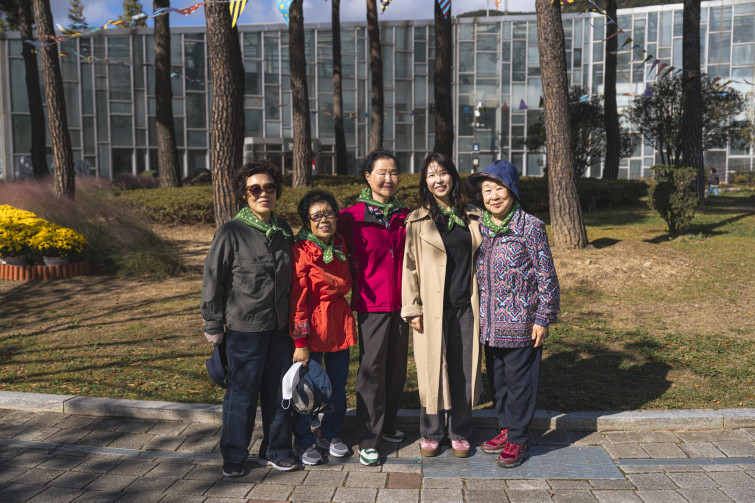 YTo1ODp7czo4OiJGaWxlTmFtZSI7czo0MDoiYWMzMTA1NzAtMTZkZC00MjA4LWFmNGQtNDNkNTRkZGNlZDE2LmpwZyI7czoxMjoiRmlsZURhdGVUaW1lIjtpOjE3NjEyOTgwNzM7czo4OiJGaWxlU2l6ZSI7aToxOTc1NTY5O3M6ODoiRmlsZVR5cGUiO2k6MjtzOjg6Ik1pbWVUeXBlIjtzOjEwOiJpbWFnZS9qcGVnIjtzOjEzOiJTZWN0aW9uc0ZvdW5kIjtzOjMwOiJBTllfVEFHLCBJRkQwLCBUSFVNQk5BSUwsIEVYSUYiO3M6ODoiQ09NUFVURUQiO2E6OTp7czo0OiJodG1sIjtzOjI2OiJ3aWR0aD0iMTc1MiIgaGVpZ2h0PSIxMTY4IiI7czo2OiJIZWlnaHQiO2k6MTE2ODtzOjU6IldpZHRoIjtpOjE3NTI7czo3OiJJc0NvbG9yIjtpOjE7czoxNzoiQnl0ZU9yZGVyTW90b3JvbGEiO2k6MDtzOjE1OiJBcGVydHVyZUZOdW1iZXIiO3M6NToiZi8yLjgiO3M6OToiQ29weXJpZ2h0IjtzOjQ6IllBQkMiO3M6MTg6IlRodW1ibmFpbC5GaWxlVHlwZSI7aToyO3M6MTg6IlRodW1ibmFpbC5NaW1lVHlwZSI7czoxMDoiaW1hZ2UvanBlZyI7fXM6NDoiTWFrZSI7czo0OiJTT05ZIjtzOjU6Ik1vZGVsIjtzOjg6IklMQ0UtN000IjtzOjExOiJYUmVzb2x1dGlvbiI7czo1OiIyNDAvMSI7czoxMToiWVJlc29sdXRpb24iO3M6NToiMjQwLzEiO3M6MTQ6IlJlc29sdXRpb25Vbml0IjtpOjI7czo4OiJTb2Z0d2FyZSI7czo1MjoiQWRvYmUgUGhvdG9zaG9wIExpZ2h0cm9vbSBDbGFzc2ljIDE0LjUuMSAoTWFjaW50b3NoKSI7czo4OiJEYXRlVGltZSI7czoxOToiMjAyNToxMDoyNCAxODoyMzo1NiI7czo2OiJBcnRpc3QiO3M6NzoiWUFCQ19TRyI7czo5OiJDb3B5cmlnaHQiO3M6NDoiWUFCQyI7czoxNjoiRXhpZl9JRkRfUG9pbnRlciI7aToyNTQ7czo5OiJUSFVNQk5BSUwiO2E6Njp7czoxMToiQ29tcHJlc3Npb24iO2k6NjtzOjExOiJYUmVzb2x1dGlvbiI7czo0OiI3Mi8xIjtzOjExOiJZUmVzb2x1dGlvbiI7czo0OiI3Mi8xIjtzOjE0OiJSZXNvbHV0aW9uVW5pdCI7aToyO3M6MjE6IkpQRUdJbnRlcmNoYW5nZUZvcm1hdCI7aToxMDQwO3M6Mjc6IkpQRUdJbnRlcmNoYW5nZUZvcm1hdExlbmd0aCI7aToxOTY5Mjt9czoxMjoiRXhwb3N1cmVUaW1lIjtzOjY6IjEvMjAwMCI7czo3OiJGTnVtYmVyIjtzOjU6IjI4LzEwIjtzOjE1OiJFeHBvc3VyZVByb2dyYW0iO2k6MTtzOjE1OiJJU09TcGVlZFJhdGluZ3MiO2k6NjQ7czoxOToiVW5kZWZpbmVkVGFnOjB4ODgzMCI7aToyO3M6MTk6IlVuZGVmaW5lZFRhZzoweDg4MzIiO2k6NjQ7czoxMToiRXhpZlZlcnNpb24iO3M6NDoiMDIzMiI7czoxNjoiRGF0ZVRpbWVPcmlnaW5hbCI7czoxOToiMjAyNToxMDoyNCAxMDoxOToxMCI7czoxNzoiRGF0ZVRpbWVEaWdpdGl6ZWQiO3M6MTk6IjIwMjU6MTA6MjQgMTA6MTk6MTAiO3M6MTk6IlVuZGVmaW5lZFRhZzoweDkwMTAiO3M6NjoiKzA5OjAwIjtzOjE5OiJVbmRlZmluZWRUYWc6MHg5MDExIjtzOjY6IiswOTowMCI7czoxOToiVW5kZWZpbmVkVGFnOjB4OTAxMiI7czo2OiIrMDk6MDAiO3M6MTc6IlNodXR0ZXJTcGVlZFZhbHVlIjtzOjE2OiIxMDk2NTc4NC8xMDAwMDAwIjtzOjEzOiJBcGVydHVyZVZhbHVlIjtzOjE1OiIyOTcwODU0LzEwMDAwMDAiO3M6MTU6IkJyaWdodG5lc3NWYWx1ZSI7czoxMDoiMjMxNzQvMjU2MCI7czoxNzoiRXhwb3N1cmVCaWFzVmFsdWUiO3M6NDoiMC8xMCI7czoxNjoiTWF4QXBlcnR1cmVWYWx1ZSI7czo3OiI3NjAvMjU2IjtzOjEyOiJNZXRlcmluZ01vZGUiO2k6NTtzOjExOiJMaWdodFNvdXJjZSI7aToyNTU7czo1OiJGbGFzaCI7aToxNjtzOjExOiJGb2NhbExlbmd0aCI7czo2OiIzNTAvMTAiO3M6MTg6IlN1YlNlY1RpbWVPcmlnaW5hbCI7czozOiI3NzQiO3M6MTk6IlN1YlNlY1RpbWVEaWdpdGl6ZWQiO3M6MzoiNzc0IjtzOjEwOiJDb2xvclNwYWNlIjtpOjY1NTM1O3M6MjE6IkZvY2FsUGxhbmVYUmVzb2x1dGlvbiI7czoxNDoiNjQ0NDkzMzkvMzI3NjgiO3M6MjE6IkZvY2FsUGxhbmVZUmVzb2x1dGlvbiI7czoxNDoiNjQ0NDkzMzkvMzI3NjgiO3M6MjQ6IkZvY2FsUGxhbmVSZXNvbHV0aW9uVW5pdCI7aTozO3M6MTA6IkZpbGVTb3VyY2UiO3M6MToiAyI7czo5OiJTY2VuZVR5cGUiO3M6MToiASI7czoxNDoiQ3VzdG9tUmVuZGVyZWQiO2k6MDtzOjEyOiJFeHBvc3VyZU1vZGUiO2k6MTtzOjEyOiJXaGl0ZUJhbGFuY2UiO2k6MTtzOjE2OiJEaWdpdGFsWm9vbVJhdGlvIjtzOjU6IjE2LzE2IjtzOjIxOiJGb2NhbExlbmd0aEluMzVtbUZpbG0iO2k6MzU7czoxNjoiU2NlbmVDYXB0dXJlVHlwZSI7aTowO3M6ODoiQ29udHJhc3QiO2k6MDtzOjEwOiJTYXR1cmF0aW9uIjtpOjA7czo5OiJTaGFycG5lc3MiO2k6MDtzOjE5OiJVbmRlZmluZWRUYWc6MHhBNDMyIjthOjQ6e2k6MDtzOjY6IjI0MC8xMCI7aToxO3M6NjoiNzAwLzEwIjtpOjI7czo1OiIyOC8xMCI7aTozO3M6NToiMjgvMTAiO31zOjE5OiJVbmRlZmluZWRUYWc6MHhBNDM0IjtzOjIxOiJGRSAyNC03MG1tIEYyLjggR00gSUkiO30=