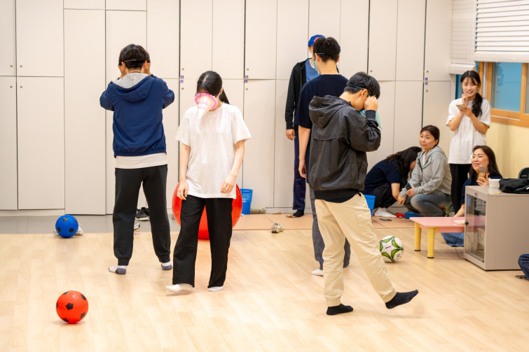 YTo1Njp7czo4OiJGaWxlTmFtZSI7czo0MDoiYWQ5OGZhOTYtODMwZi00MDZkLTk5OTMtNTk2MTRmMzEzNmViLmpwZyI7czoxMjoiRmlsZURhdGVUaW1lIjtpOjE2OTY4MjYyNzE7czo4OiJGaWxlU2l6ZSI7aToyNjQ2ODkzO3M6ODoiRmlsZVR5cGUiO2k6MjtzOjg6Ik1pbWVUeXBlIjtzOjEwOiJpbWFnZS9qcGVnIjtzOjEzOiJTZWN0aW9uc0ZvdW5kIjtzOjMwOiJBTllfVEFHLCBJRkQwLCBUSFVNQk5BSUwsIEVYSUYiO3M6ODoiQ09NUFVURUQiO2E6ODp7czo0OiJodG1sIjtzOjI2OiJ3aWR0aD0iNjI0MCIgaGVpZ2h0PSI0MTYwIiI7czo2OiJIZWlnaHQiO2k6NDE2MDtzOjU6IldpZHRoIjtpOjYyNDA7czo3OiJJc0NvbG9yIjtpOjE7czoxNzoiQnl0ZU9yZGVyTW90b3JvbGEiO2k6MDtzOjE1OiJBcGVydHVyZUZOdW1iZXIiO3M6NToiZi80LjAiO3M6MTg6IlRodW1ibmFpbC5GaWxlVHlwZSI7aToyO3M6MTg6IlRodW1ibmFpbC5NaW1lVHlwZSI7czoxMDoiaW1hZ2UvanBlZyI7fXM6NDoiTWFrZSI7czo0OiJTT05ZIjtzOjU6Ik1vZGVsIjtzOjg6IklMQ0UtN000IjtzOjExOiJYUmVzb2x1dGlvbiI7czo1OiIyNDAvMSI7czoxMToiWVJlc29sdXRpb24iO3M6NToiMjQwLzEiO3M6MTQ6IlJlc29sdXRpb25Vbml0IjtpOjI7czo4OiJTb2Z0d2FyZSI7czo1MDoiQWRvYmUgUGhvdG9zaG9wIExpZ2h0cm9vbSBDbGFzc2ljIDEyLjUgKE1hY2ludG9zaCkiO3M6ODoiRGF0ZVRpbWUiO3M6MTk6IjIwMjM6MTA6MDkgMTM6MTA6MDYiO3M6MTY6IkV4aWZfSUZEX1BvaW50ZXIiO2k6MjE0O3M6OToiVEhVTUJOQUlMIjthOjY6e3M6MTE6IkNvbXByZXNzaW9uIjtpOjY7czoxMToiWFJlc29sdXRpb24iO3M6NDoiNzIvMSI7czoxMToiWVJlc29sdXRpb24iO3M6NDoiNzIvMSI7czoxNDoiUmVzb2x1dGlvblVuaXQiO2k6MjtzOjIxOiJKUEVHSW50ZXJjaGFuZ2VGb3JtYXQiO2k6MTAwMDtzOjI3OiJKUEVHSW50ZXJjaGFuZ2VGb3JtYXRMZW5ndGgiO2k6MTQxMDg7fXM6MTI6IkV4cG9zdXJlVGltZSI7czo1OiIxLzEyNSI7czo3OiJGTnVtYmVyIjtzOjM6IjQvMSI7czoxNToiRXhwb3N1cmVQcm9ncmFtIjtpOjE7czoxNToiSVNPU3BlZWRSYXRpbmdzIjtpOjEwMDA7czoxOToiVW5kZWZpbmVkVGFnOjB4ODgzMCI7aToyO3M6MTk6IlVuZGVmaW5lZFRhZzoweDg4MzIiO2k6MTAwMDtzOjExOiJFeGlmVmVyc2lvbiI7czo0OiIwMjMyIjtzOjE2OiJEYXRlVGltZU9yaWdpbmFsIjtzOjE5OiIyMDIzOjEwOjA4IDE2OjA1OjIzIjtzOjE3OiJEYXRlVGltZURpZ2l0aXplZCI7czoxOToiMjAyMzoxMDowOCAxNjowNToyMyI7czoxOToiVW5kZWZpbmVkVGFnOjB4OTAxMCI7czo2OiIrMDk6MDAiO3M6MTk6IlVuZGVmaW5lZFRhZzoweDkwMTEiO3M6NjoiKzA5OjAwIjtzOjE5OiJVbmRlZmluZWRUYWc6MHg5MDEyIjtzOjY6IiswOTowMCI7czoxNzoiU2h1dHRlclNwZWVkVmFsdWUiO3M6MTU6IjY5NjU3ODQvMTAwMDAwMCI7czoxMzoiQXBlcnR1cmVWYWx1ZSI7czozOiI0LzEiO3M6MTU6IkJyaWdodG5lc3NWYWx1ZSI7czo5OiI5OTQ0LzI1NjAiO3M6MTc6IkV4cG9zdXJlQmlhc1ZhbHVlIjtzOjQ6IjAvMTAiO3M6MTY6Ik1heEFwZXJ0dXJlVmFsdWUiO3M6ODoiMTAyNC8yNTYiO3M6MTI6Ik1ldGVyaW5nTW9kZSI7aTo1O3M6MTE6IkxpZ2h0U291cmNlIjtpOjA7czo1OiJGbGFzaCI7aToxNjtzOjExOiJGb2NhbExlbmd0aCI7czo2OiI3NDAvMTAiO3M6MTg6IlN1YlNlY1RpbWVPcmlnaW5hbCI7czozOiIzOTkiO3M6MTk6IlN1YlNlY1RpbWVEaWdpdGl6ZWQiO3M6MzoiMzk5IjtzOjEwOiJDb2xvclNwYWNlIjtpOjE7czoyMToiRm9jYWxQbGFuZVhSZXNvbHV0aW9uIjtzOjE0OiI2NDQ0OTMzOS8zMjc2OCI7czoyMToiRm9jYWxQbGFuZVlSZXNvbHV0aW9uIjtzOjE0OiI2NDQ0OTMzOS8zMjc2OCI7czoyNDoiRm9jYWxQbGFuZVJlc29sdXRpb25Vbml0IjtpOjM7czoxMDoiRmlsZVNvdXJjZSI7czoxOiIDIjtzOjk6IlNjZW5lVHlwZSI7czoxOiIBIjtzOjE0OiJDdXN0b21SZW5kZXJlZCI7aTowO3M6MTI6IkV4cG9zdXJlTW9kZSI7aToxO3M6MTI6IldoaXRlQmFsYW5jZSI7aTowO3M6MTY6IkRpZ2l0YWxab29tUmF0aW8iO3M6NToiMTYvMTYiO3M6MjE6IkZvY2FsTGVuZ3RoSW4zNW1tRmlsbSI7aTo3NDtzOjE2OiJTY2VuZUNhcHR1cmVUeXBlIjtpOjA7czo4OiJDb250cmFzdCI7aTowO3M6MTA6IlNhdHVyYXRpb24iO2k6MDtzOjk6IlNoYXJwbmVzcyI7aTowO3M6MTk6IlVuZGVmaW5lZFRhZzoweEE0MzIiO2E6NDp7aTowO3M6NjoiMjQwLzEwIjtpOjE7czo3OiIxMDUwLzEwIjtpOjI7czo1OiI0MC8xMCI7aTozO3M6NToiNDAvMTAiO31zOjE5OiJVbmRlZmluZWRUYWc6MHhBNDM0IjtzOjIwOiJGRSAyNC0xMDVtbSBGNCBHIE9TUyI7fQ==