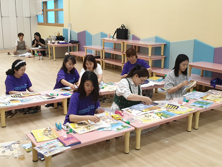 YTo1MTp7czo4OiJGaWxlTmFtZSI7czo0MDoiYjA1MjhmZDMtMjczZS00NDJjLWE3YjItZjE1M2M1MzRjOGE2LmpwZyI7czoxMjoiRmlsZURhdGVUaW1lIjtpOjE2ODg1MzgyMjM7czo4OiJGaWxlU2l6ZSI7aToxOTE3MjgyO3M6ODoiRmlsZVR5cGUiO2k6MjtzOjg6Ik1pbWVUeXBlIjtzOjEwOiJpbWFnZS9qcGVnIjtzOjEzOiJTZWN0aW9uc0ZvdW5kIjtzOjMwOiJBTllfVEFHLCBJRkQwLCBUSFVNQk5BSUwsIEVYSUYiO3M6ODoiQ09NUFVURUQiO2E6MTA6e3M6NDoiaHRtbCI7czoyNjoid2lkdGg9IjI0MDUiIGhlaWdodD0iMTgwNCIiO3M6NjoiSGVpZ2h0IjtpOjE4MDQ7czo1OiJXaWR0aCI7aToyNDA1O3M6NzoiSXNDb2xvciI7aToxO3M6MTc6IkJ5dGVPcmRlck1vdG9yb2xhIjtpOjA7czoxNToiQXBlcnR1cmVGTnVtYmVyIjtzOjU6ImYvMi40IjtzOjExOiJVc2VyQ29tbWVudCI7TjtzOjE5OiJVc2VyQ29tbWVudEVuY29kaW5nIjtzOjk6IlVOREVGSU5FRCI7czoxODoiVGh1bWJuYWlsLkZpbGVUeXBlIjtpOjI7czoxODoiVGh1bWJuYWlsLk1pbWVUeXBlIjtzOjEwOiJpbWFnZS9qcGVnIjt9czo0OiJNYWtlIjtzOjc6InNhbXN1bmciO3M6NToiTW9kZWwiO3M6ODoiU00tTjk2ME4iO3M6MTE6IlhSZXNvbHV0aW9uIjtzOjQ6IjcyLzEiO3M6MTE6IllSZXNvbHV0aW9uIjtzOjQ6IjcyLzEiO3M6MTQ6IlJlc29sdXRpb25Vbml0IjtpOjI7czo4OiJTb2Z0d2FyZSI7czoxMzoiTjk2ME5LU1UzRlZHNCI7czo4OiJEYXRlVGltZSI7czoxOToiMjAyMzowNjoxNyAxMzoxMzoxNSI7czoxNjoiWUNiQ3JQb3NpdGlvbmluZyI7aToyO3M6MTk6IlJlZmVyZW5jZUJsYWNrV2hpdGUiO2E6Njp7aTowO3M6MzoiMC8xIjtpOjE7czo1OiIyNTUvMSI7aToyO3M6NToiMTI4LzEiO2k6MztzOjU6IjI1NS8xIjtpOjQ7czo1OiIxMjgvMSI7aTo1O3M6NToiMjU1LzEiO31zOjE2OiJFeGlmX0lGRF9Qb2ludGVyIjtpOjI1MDtzOjk6IlRIVU1CTkFJTCI7YTo2OntzOjExOiJDb21wcmVzc2lvbiI7aTo2O3M6MTE6IlhSZXNvbHV0aW9uIjtzOjQ6IjcyLzEiO3M6MTE6IllSZXNvbHV0aW9uIjtzOjQ6IjcyLzEiO3M6MTQ6IlJlc29sdXRpb25Vbml0IjtpOjI7czoyMToiSlBFR0ludGVyY2hhbmdlRm9ybWF0IjtpOjg5MDtzOjI3OiJKUEVHSW50ZXJjaGFuZ2VGb3JtYXRMZW5ndGgiO2k6MjA1MDA7fXM6MTI6IkV4cG9zdXJlVGltZSI7czo0OiIxLzYwIjtzOjc6IkZOdW1iZXIiO3M6NzoiMjQwLzEwMCI7czoxNToiRXhwb3N1cmVQcm9ncmFtIjtpOjI7czoxNToiSVNPU3BlZWRSYXRpbmdzIjtpOjE2MDtzOjExOiJFeGlmVmVyc2lvbiI7czo0OiIwMjIxIjtzOjE2OiJEYXRlVGltZU9yaWdpbmFsIjtzOjE5OiIyMDIzOjA2OjE3IDEzOjEzOjE1IjtzOjE3OiJEYXRlVGltZURpZ2l0aXplZCI7czoxOToiMjAyMzowNjoxNyAxMzoxMzoxNSI7czoyMzoiQ29tcG9uZW50c0NvbmZpZ3VyYXRpb24iO3M6NDoiAQIDACI7czoxNzoiU2h1dHRlclNwZWVkVmFsdWUiO3M6NzoiNTkxLzEwMCI7czoxMzoiQXBlcnR1cmVWYWx1ZSI7czo3OiIyNTIvMTAwIjtzOjE1OiJCcmlnaHRuZXNzVmFsdWUiO3M6NzoiMjU2LzEwMCI7czoxNzoiRXhwb3N1cmVCaWFzVmFsdWUiO3M6NDoiMC8xMCI7czoxNjoiTWF4QXBlcnR1cmVWYWx1ZSI7czo3OiIxMTYvMTAwIjtzOjEyOiJNZXRlcmluZ01vZGUiO2k6MjtzOjU6IkZsYXNoIjtpOjA7czoxMToiRm9jYWxMZW5ndGgiO3M6NzoiNDMwLzEwMCI7czoxMToiVXNlckNvbW1lbnQiO3M6MTM6IgAAAAAAAAAAAAAAAAAiO3M6MTA6IlN1YlNlY1RpbWUiO3M6NDoiMDU2OSI7czoxODoiU3ViU2VjVGltZU9yaWdpbmFsIjtzOjQ6IjA1NjkiO3M6MTk6IlN1YlNlY1RpbWVEaWdpdGl6ZWQiO3M6NDoiMDU2OSI7czoxNToiRmxhc2hQaXhWZXJzaW9uIjtzOjQ6IjAxMDAiO3M6MTA6IkNvbG9yU3BhY2UiO2k6MTtzOjE0OiJFeGlmSW1hZ2VXaWR0aCI7aToyNDA1O3M6MTU6IkV4aWZJbWFnZUxlbmd0aCI7aToxODA0O3M6MTQ6IkN1c3RvbVJlbmRlcmVkIjtpOjA7czoxMjoiRXhwb3N1cmVNb2RlIjtpOjA7czoxMjoiV2hpdGVCYWxhbmNlIjtpOjA7czoxNjoiRGlnaXRhbFpvb21SYXRpbyI7czozOiIwLzAiO3M6MjE6IkZvY2FsTGVuZ3RoSW4zNW1tRmlsbSI7aToyNjtzOjE2OiJTY2VuZUNhcHR1cmVUeXBlIjtpOjA7czo4OiJDb250cmFzdCI7aTowO3M6MTA6IlNhdHVyYXRpb24iO2k6MDtzOjk6IlNoYXJwbmVzcyI7aTowO30=