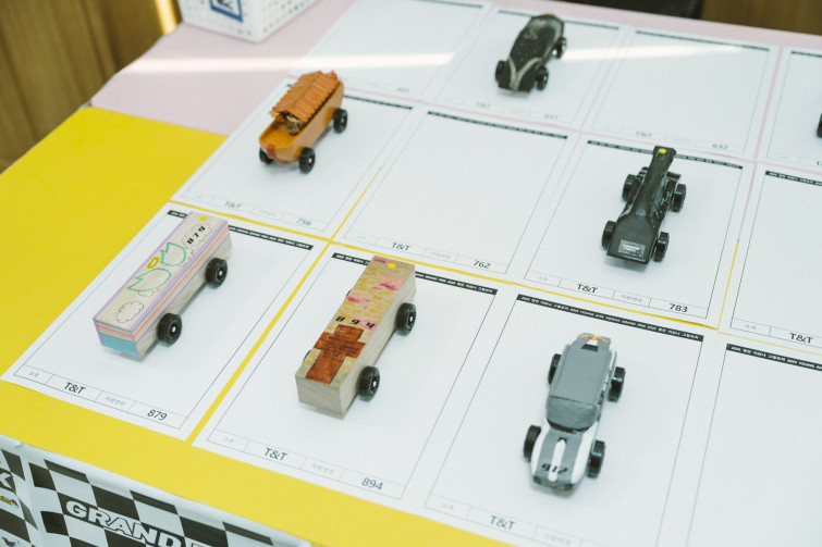 YTo1ODp7czo4OiJGaWxlTmFtZSI7czo0MDoiYjU2MTI4ZTUtMTZmYS00NmEzLWE1ZTctZGZmMDk2ZWFkYWZjLmpwZyI7czoxMjoiRmlsZURhdGVUaW1lIjtpOjE3NjUwNzg3ODU7czo4OiJGaWxlU2l6ZSI7aToxMjgwMjc5O3M6ODoiRmlsZVR5cGUiO2k6MjtzOjg6Ik1pbWVUeXBlIjtzOjEwOiJpbWFnZS9qcGVnIjtzOjEzOiJTZWN0aW9uc0ZvdW5kIjtzOjMwOiJBTllfVEFHLCBJRkQwLCBUSFVNQk5BSUwsIEVYSUYiO3M6ODoiQ09NUFVURUQiO2E6OTp7czo0OiJodG1sIjtzOjI2OiJ3aWR0aD0iMTc1MiIgaGVpZ2h0PSIxMTY4IiI7czo2OiJIZWlnaHQiO2k6MTE2ODtzOjU6IldpZHRoIjtpOjE3NTI7czo3OiJJc0NvbG9yIjtpOjE7czoxNzoiQnl0ZU9yZGVyTW90b3JvbGEiO2k6MDtzOjE1OiJBcGVydHVyZUZOdW1iZXIiO3M6NToiZi8yLjgiO3M6OToiQ29weXJpZ2h0IjtzOjQ6IllBQkMiO3M6MTg6IlRodW1ibmFpbC5GaWxlVHlwZSI7aToyO3M6MTg6IlRodW1ibmFpbC5NaW1lVHlwZSI7czoxMDoiaW1hZ2UvanBlZyI7fXM6NDoiTWFrZSI7czo0OiJTT05ZIjtzOjU6Ik1vZGVsIjtzOjg6IklMQ0UtN000IjtzOjExOiJYUmVzb2x1dGlvbiI7czo1OiIyNDAvMSI7czoxMToiWVJlc29sdXRpb24iO3M6NToiMjQwLzEiO3M6MTQ6IlJlc29sdXRpb25Vbml0IjtpOjI7czo4OiJTb2Z0d2FyZSI7czo1MjoiQWRvYmUgUGhvdG9zaG9wIExpZ2h0cm9vbSBDbGFzc2ljIDE1LjAuMSAoTWFjaW50b3NoKSI7czo4OiJEYXRlVGltZSI7czoxOToiMjAyNToxMjowNyAxMjozNjowMCI7czo2OiJBcnRpc3QiO3M6NzoiWUFCQ19TRyI7czo5OiJDb3B5cmlnaHQiO3M6NDoiWUFCQyI7czoxNjoiRXhpZl9JRkRfUG9pbnRlciI7aToyNTQ7czo5OiJUSFVNQk5BSUwiO2E6Njp7czoxMToiQ29tcHJlc3Npb24iO2k6NjtzOjExOiJYUmVzb2x1dGlvbiI7czo0OiI3Mi8xIjtzOjExOiJZUmVzb2x1dGlvbiI7czo0OiI3Mi8xIjtzOjE0OiJSZXNvbHV0aW9uVW5pdCI7aToyO3M6MjE6IkpQRUdJbnRlcmNoYW5nZUZvcm1hdCI7aToxMDQwO3M6Mjc6IkpQRUdJbnRlcmNoYW5nZUZvcm1hdExlbmd0aCI7aToxMjY3NDt9czoxMjoiRXhwb3N1cmVUaW1lIjtzOjU6IjEvMjUwIjtzOjc6IkZOdW1iZXIiO3M6NToiMjgvMTAiO3M6MTU6IkV4cG9zdXJlUHJvZ3JhbSI7aToxO3M6MTU6IklTT1NwZWVkUmF0aW5ncyI7aTo1MDA7czoxOToiVW5kZWZpbmVkVGFnOjB4ODgzMCI7aToyO3M6MTk6IlVuZGVmaW5lZFRhZzoweDg4MzIiO2k6NTAwO3M6MTE6IkV4aWZWZXJzaW9uIjtzOjQ6IjAyMzIiO3M6MTY6IkRhdGVUaW1lT3JpZ2luYWwiO3M6MTk6IjIwMjU6MTI6MDYgMTA6MDM6MjQiO3M6MTc6IkRhdGVUaW1lRGlnaXRpemVkIjtzOjE5OiIyMDI1OjEyOjA2IDEwOjAzOjI0IjtzOjE5OiJVbmRlZmluZWRUYWc6MHg5MDEwIjtzOjY6IiswOTowMCI7czoxOToiVW5kZWZpbmVkVGFnOjB4OTAxMSI7czo2OiIrMDk6MDAiO3M6MTk6IlVuZGVmaW5lZFRhZzoweDkwMTIiO3M6NjoiKzA5OjAwIjtzOjE3OiJTaHV0dGVyU3BlZWRWYWx1ZSI7czoxNToiNzk2NTc4NC8xMDAwMDAwIjtzOjEzOiJBcGVydHVyZVZhbHVlIjtzOjE1OiIyOTcwODU0LzEwMDAwMDAiO3M6MTU6IkJyaWdodG5lc3NWYWx1ZSI7czoxMDoiMTEzMzQvMjU2MCI7czoxNzoiRXhwb3N1cmVCaWFzVmFsdWUiO3M6NDoiMC8xMCI7czoxNjoiTWF4QXBlcnR1cmVWYWx1ZSI7czo3OiI3NjAvMjU2IjtzOjEyOiJNZXRlcmluZ01vZGUiO2k6NTtzOjExOiJMaWdodFNvdXJjZSI7aTowO3M6NToiRmxhc2giO2k6MTM7czoxMToiRm9jYWxMZW5ndGgiO3M6NjoiNDEwLzEwIjtzOjE4OiJTdWJTZWNUaW1lT3JpZ2luYWwiO3M6MzoiNjczIjtzOjE5OiJTdWJTZWNUaW1lRGlnaXRpemVkIjtzOjM6IjY3MyI7czoxMDoiQ29sb3JTcGFjZSI7aTo2NTUzNTtzOjIxOiJGb2NhbFBsYW5lWFJlc29sdXRpb24iO3M6MTQ6IjY0NDQ5MzM5LzMyNzY4IjtzOjIxOiJGb2NhbFBsYW5lWVJlc29sdXRpb24iO3M6MTQ6IjY0NDQ5MzM5LzMyNzY4IjtzOjI0OiJGb2NhbFBsYW5lUmVzb2x1dGlvblVuaXQiO2k6MztzOjEwOiJGaWxlU291cmNlIjtzOjE6IgMiO3M6OToiU2NlbmVUeXBlIjtzOjE6IgEiO3M6MTQ6IkN1c3RvbVJlbmRlcmVkIjtpOjA7czoxMjoiRXhwb3N1cmVNb2RlIjtpOjE7czoxMjoiV2hpdGVCYWxhbmNlIjtpOjE7czoxNjoiRGlnaXRhbFpvb21SYXRpbyI7czo1OiIxNi8xNiI7czoyMToiRm9jYWxMZW5ndGhJbjM1bW1GaWxtIjtpOjQxO3M6MTY6IlNjZW5lQ2FwdHVyZVR5cGUiO2k6MDtzOjg6IkNvbnRyYXN0IjtpOjA7czoxMDoiU2F0dXJhdGlvbiI7aTowO3M6OToiU2hhcnBuZXNzIjtpOjA7czoxOToiVW5kZWZpbmVkVGFnOjB4QTQzMiI7YTo0OntpOjA7czo2OiIyNDAvMTAiO2k6MTtzOjY6IjcwMC8xMCI7aToyO3M6NToiMjgvMTAiO2k6MztzOjU6IjI4LzEwIjt9czoxOToiVW5kZWZpbmVkVGFnOjB4QTQzNCI7czoyMToiRkUgMjQtNzBtbSBGMi44IEdNIElJIjt9