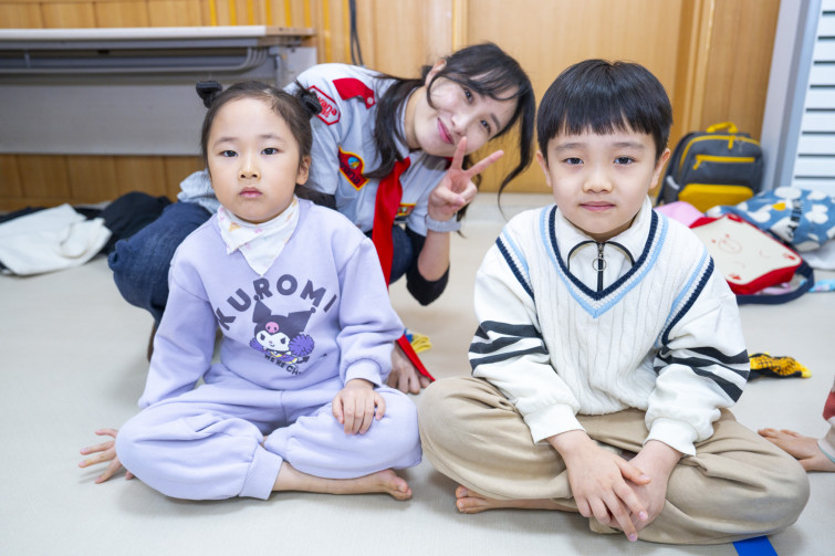 YTo1ODp7czo4OiJGaWxlTmFtZSI7czo0MDoiYjYyZWFiOWQtNTI1Yi00ZGI4LTgyZjUtZjA2YzI3NDhjYzgwLmpwZyI7czoxMjoiRmlsZURhdGVUaW1lIjtpOjE3NDIwMjQ1NDM7czo4OiJGaWxlU2l6ZSI7aToxMzUxMTA0O3M6ODoiRmlsZVR5cGUiO2k6MjtzOjg6Ik1pbWVUeXBlIjtzOjEwOiJpbWFnZS9qcGVnIjtzOjEzOiJTZWN0aW9uc0ZvdW5kIjtzOjMwOiJBTllfVEFHLCBJRkQwLCBUSFVNQk5BSUwsIEVYSUYiO3M6ODoiQ09NUFVURUQiO2E6OTp7czo0OiJodG1sIjtzOjI2OiJ3aWR0aD0iMTc1MiIgaGVpZ2h0PSIxMTY4IiI7czo2OiJIZWlnaHQiO2k6MTE2ODtzOjU6IldpZHRoIjtpOjE3NTI7czo3OiJJc0NvbG9yIjtpOjE7czoxNzoiQnl0ZU9yZGVyTW90b3JvbGEiO2k6MDtzOjE1OiJBcGVydHVyZUZOdW1iZXIiO3M6NToiZi8yLjgiO3M6OToiQ29weXJpZ2h0IjtzOjQ6IllBQkMiO3M6MTg6IlRodW1ibmFpbC5GaWxlVHlwZSI7aToyO3M6MTg6IlRodW1ibmFpbC5NaW1lVHlwZSI7czoxMDoiaW1hZ2UvanBlZyI7fXM6NDoiTWFrZSI7czo0OiJTT05ZIjtzOjU6Ik1vZGVsIjtzOjg6IklMQ0UtN000IjtzOjExOiJYUmVzb2x1dGlvbiI7czo1OiIyNDAvMSI7czoxMToiWVJlc29sdXRpb24iO3M6NToiMjQwLzEiO3M6MTQ6IlJlc29sdXRpb25Vbml0IjtpOjI7czo4OiJTb2Z0d2FyZSI7czo1MDoiQWRvYmUgUGhvdG9zaG9wIExpZ2h0cm9vbSBDbGFzc2ljIDE0LjIgKE1hY2ludG9zaCkiO3M6ODoiRGF0ZVRpbWUiO3M6MTk6IjIwMjU6MDM6MTUgMTU6NDQ6MzciO3M6NjoiQXJ0aXN0IjtzOjc6IllBQkNfU0ciO3M6OToiQ29weXJpZ2h0IjtzOjQ6IllBQkMiO3M6MTY6IkV4aWZfSUZEX1BvaW50ZXIiO2k6MjUyO3M6OToiVEhVTUJOQUlMIjthOjY6e3M6MTE6IkNvbXByZXNzaW9uIjtpOjY7czoxMToiWFJlc29sdXRpb24iO3M6NDoiNzIvMSI7czoxMToiWVJlc29sdXRpb24iO3M6NDoiNzIvMSI7czoxNDoiUmVzb2x1dGlvblVuaXQiO2k6MjtzOjIxOiJKUEVHSW50ZXJjaGFuZ2VGb3JtYXQiO2k6MTAzODtzOjI3OiJKUEVHSW50ZXJjaGFuZ2VGb3JtYXRMZW5ndGgiO2k6MTc4NzE7fXM6MTI6IkV4cG9zdXJlVGltZSI7czo1OiIxLzIwMCI7czo3OiJGTnVtYmVyIjtzOjU6IjI4LzEwIjtzOjE1OiJFeHBvc3VyZVByb2dyYW0iO2k6MTtzOjE1OiJJU09TcGVlZFJhdGluZ3MiO2k6NDAwO3M6MTk6IlVuZGVmaW5lZFRhZzoweDg4MzAiO2k6MjtzOjE5OiJVbmRlZmluZWRUYWc6MHg4ODMyIjtpOjQwMDtzOjExOiJFeGlmVmVyc2lvbiI7czo0OiIwMjMyIjtzOjE2OiJEYXRlVGltZU9yaWdpbmFsIjtzOjE5OiIyMDI1OjAzOjE1IDEwOjE3OjE3IjtzOjE3OiJEYXRlVGltZURpZ2l0aXplZCI7czoxOToiMjAyNTowMzoxNSAxMDoxNzoxNyI7czoxOToiVW5kZWZpbmVkVGFnOjB4OTAxMCI7czo2OiIrMDk6MDAiO3M6MTk6IlVuZGVmaW5lZFRhZzoweDkwMTEiO3M6NjoiKzA5OjAwIjtzOjE5OiJVbmRlZmluZWRUYWc6MHg5MDEyIjtzOjY6IiswOTowMCI7czoxNzoiU2h1dHRlclNwZWVkVmFsdWUiO3M6MTU6Ijc2NDM4NTYvMTAwMDAwMCI7czoxMzoiQXBlcnR1cmVWYWx1ZSI7czoxNToiMjk3MDg1NC8xMDAwMDAwIjtzOjE1OiJCcmlnaHRuZXNzVmFsdWUiO3M6OToiODE2NC8yNTYwIjtzOjE3OiJFeHBvc3VyZUJpYXNWYWx1ZSI7czo0OiIwLzEwIjtzOjE2OiJNYXhBcGVydHVyZVZhbHVlIjtzOjc6Ijc2MC8yNTYiO3M6MTI6Ik1ldGVyaW5nTW9kZSI7aTo1O3M6MTE6IkxpZ2h0U291cmNlIjtpOjA7czo1OiJGbGFzaCI7aToxMztzOjExOiJGb2NhbExlbmd0aCI7czo2OiIyNjAvMTAiO3M6MTg6IlN1YlNlY1RpbWVPcmlnaW5hbCI7czozOiI1OTQiO3M6MTk6IlN1YlNlY1RpbWVEaWdpdGl6ZWQiO3M6MzoiNTk0IjtzOjEwOiJDb2xvclNwYWNlIjtpOjY1NTM1O3M6MjE6IkZvY2FsUGxhbmVYUmVzb2x1dGlvbiI7czoxNDoiNjQ0NDkzMzkvMzI3NjgiO3M6MjE6IkZvY2FsUGxhbmVZUmVzb2x1dGlvbiI7czoxNDoiNjQ0NDkzMzkvMzI3NjgiO3M6MjQ6IkZvY2FsUGxhbmVSZXNvbHV0aW9uVW5pdCI7aTozO3M6MTA6IkZpbGVTb3VyY2UiO3M6MToiAyI7czo5OiJTY2VuZVR5cGUiO3M6MToiASI7czoxNDoiQ3VzdG9tUmVuZGVyZWQiO2k6MDtzOjEyOiJFeHBvc3VyZU1vZGUiO2k6MTtzOjEyOiJXaGl0ZUJhbGFuY2UiO2k6MDtzOjE2OiJEaWdpdGFsWm9vbVJhdGlvIjtzOjU6IjE2LzE2IjtzOjIxOiJGb2NhbExlbmd0aEluMzVtbUZpbG0iO2k6MjY7czoxNjoiU2NlbmVDYXB0dXJlVHlwZSI7aTowO3M6ODoiQ29udHJhc3QiO2k6MDtzOjEwOiJTYXR1cmF0aW9uIjtpOjA7czo5OiJTaGFycG5lc3MiO2k6MDtzOjE5OiJVbmRlZmluZWRUYWc6MHhBNDMyIjthOjQ6e2k6MDtzOjY6IjI0MC8xMCI7aToxO3M6NjoiNzAwLzEwIjtpOjI7czo1OiIyOC8xMCI7aTozO3M6NToiMjgvMTAiO31zOjE5OiJVbmRlZmluZWRUYWc6MHhBNDM0IjtzOjIxOiJGRSAyNC03MG1tIEYyLjggR00gSUkiO30=