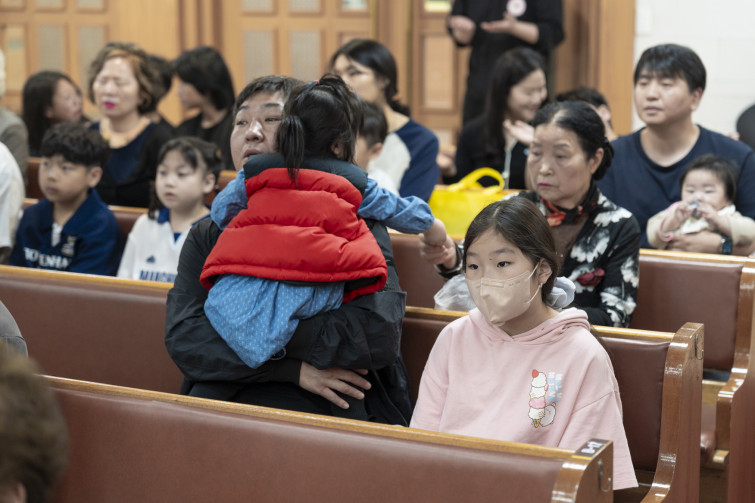 YTo1ODp7czo4OiJGaWxlTmFtZSI7czo0MDoiYjY0ZTUxOGMtNTgzOC00NWYxLWFmM2ItNzgwMDJkN2E4OGRmLmpwZyI7czoxMjoiRmlsZURhdGVUaW1lIjtpOjE3NDYxODYxMTI7czo4OiJGaWxlU2l6ZSI7aToxMjQ1NDU2O3M6ODoiRmlsZVR5cGUiO2k6MjtzOjg6Ik1pbWVUeXBlIjtzOjEwOiJpbWFnZS9qcGVnIjtzOjEzOiJTZWN0aW9uc0ZvdW5kIjtzOjMwOiJBTllfVEFHLCBJRkQwLCBUSFVNQk5BSUwsIEVYSUYiO3M6ODoiQ09NUFVURUQiO2E6OTp7czo0OiJodG1sIjtzOjI2OiJ3aWR0aD0iMTc1MiIgaGVpZ2h0PSIxMTY4IiI7czo2OiJIZWlnaHQiO2k6MTE2ODtzOjU6IldpZHRoIjtpOjE3NTI7czo3OiJJc0NvbG9yIjtpOjE7czoxNzoiQnl0ZU9yZGVyTW90b3JvbGEiO2k6MDtzOjE1OiJBcGVydHVyZUZOdW1iZXIiO3M6NToiZi8yLjgiO3M6OToiQ29weXJpZ2h0IjtzOjQ6IllBQkMiO3M6MTg6IlRodW1ibmFpbC5GaWxlVHlwZSI7aToyO3M6MTg6IlRodW1ibmFpbC5NaW1lVHlwZSI7czoxMDoiaW1hZ2UvanBlZyI7fXM6NDoiTWFrZSI7czo0OiJTT05ZIjtzOjU6Ik1vZGVsIjtzOjg6IklMQ0UtN000IjtzOjExOiJYUmVzb2x1dGlvbiI7czo1OiIyNDAvMSI7czoxMToiWVJlc29sdXRpb24iO3M6NToiMjQwLzEiO3M6MTQ6IlJlc29sdXRpb25Vbml0IjtpOjI7czo4OiJTb2Z0d2FyZSI7czo1MDoiQWRvYmUgUGhvdG9zaG9wIExpZ2h0cm9vbSBDbGFzc2ljIDE0LjMgKE1hY2ludG9zaCkiO3M6ODoiRGF0ZVRpbWUiO3M6MTk6IjIwMjU6MDU6MDIgMjA6NDA6NTMiO3M6NjoiQXJ0aXN0IjtzOjc6IllBQkNfU0ciO3M6OToiQ29weXJpZ2h0IjtzOjQ6IllBQkMiO3M6MTY6IkV4aWZfSUZEX1BvaW50ZXIiO2k6MjUyO3M6OToiVEhVTUJOQUlMIjthOjY6e3M6MTE6IkNvbXByZXNzaW9uIjtpOjY7czoxMToiWFJlc29sdXRpb24iO3M6NDoiNzIvMSI7czoxMToiWVJlc29sdXRpb24iO3M6NDoiNzIvMSI7czoxNDoiUmVzb2x1dGlvblVuaXQiO2k6MjtzOjIxOiJKUEVHSW50ZXJjaGFuZ2VGb3JtYXQiO2k6MTAzODtzOjI3OiJKUEVHSW50ZXJjaGFuZ2VGb3JtYXRMZW5ndGgiO2k6MTcyNjA7fXM6MTI6IkV4cG9zdXJlVGltZSI7czo1OiIxLzEyNSI7czo3OiJGTnVtYmVyIjtzOjU6IjI4LzEwIjtzOjE1OiJFeHBvc3VyZVByb2dyYW0iO2k6MTtzOjE1OiJJU09TcGVlZFJhdGluZ3MiO2k6ODAwO3M6MTk6IlVuZGVmaW5lZFRhZzoweDg4MzAiO2k6MjtzOjE5OiJVbmRlZmluZWRUYWc6MHg4ODMyIjtpOjgwMDtzOjExOiJFeGlmVmVyc2lvbiI7czo0OiIwMjMyIjtzOjE2OiJEYXRlVGltZU9yaWdpbmFsIjtzOjE5OiIyMDI1OjA0OjI3IDExOjM4OjA4IjtzOjE3OiJEYXRlVGltZURpZ2l0aXplZCI7czoxOToiMjAyNTowNDoyNyAxMTozODowOCI7czoxOToiVW5kZWZpbmVkVGFnOjB4OTAxMCI7czo2OiIrMDk6MDAiO3M6MTk6IlVuZGVmaW5lZFRhZzoweDkwMTEiO3M6NjoiKzA5OjAwIjtzOjE5OiJVbmRlZmluZWRUYWc6MHg5MDEyIjtzOjY6IiswOTowMCI7czoxNzoiU2h1dHRlclNwZWVkVmFsdWUiO3M6MTU6IjY5NjU3ODQvMTAwMDAwMCI7czoxMzoiQXBlcnR1cmVWYWx1ZSI7czoxNToiMjk3MDg1NC8xMDAwMDAwIjtzOjE1OiJCcmlnaHRuZXNzVmFsdWUiO3M6OToiMzU1NC8yNTYwIjtzOjE3OiJFeHBvc3VyZUJpYXNWYWx1ZSI7czo0OiIwLzEwIjtzOjE2OiJNYXhBcGVydHVyZVZhbHVlIjtzOjc6Ijc2MC8yNTYiO3M6MTI6Ik1ldGVyaW5nTW9kZSI7aTo1O3M6MTE6IkxpZ2h0U291cmNlIjtpOjA7czo1OiJGbGFzaCI7aToxNjtzOjExOiJGb2NhbExlbmd0aCI7czo2OiI3MDAvMTAiO3M6MTg6IlN1YlNlY1RpbWVPcmlnaW5hbCI7czozOiI2MDYiO3M6MTk6IlN1YlNlY1RpbWVEaWdpdGl6ZWQiO3M6MzoiNjA2IjtzOjEwOiJDb2xvclNwYWNlIjtpOjY1NTM1O3M6MjE6IkZvY2FsUGxhbmVYUmVzb2x1dGlvbiI7czoxNDoiNjQ0NDkzMzkvMzI3NjgiO3M6MjE6IkZvY2FsUGxhbmVZUmVzb2x1dGlvbiI7czoxNDoiNjQ0NDkzMzkvMzI3NjgiO3M6MjQ6IkZvY2FsUGxhbmVSZXNvbHV0aW9uVW5pdCI7aTozO3M6MTA6IkZpbGVTb3VyY2UiO3M6MToiAyI7czo5OiJTY2VuZVR5cGUiO3M6MToiASI7czoxNDoiQ3VzdG9tUmVuZGVyZWQiO2k6MDtzOjEyOiJFeHBvc3VyZU1vZGUiO2k6MTtzOjEyOiJXaGl0ZUJhbGFuY2UiO2k6MDtzOjE2OiJEaWdpdGFsWm9vbVJhdGlvIjtzOjU6IjE2LzE2IjtzOjIxOiJGb2NhbExlbmd0aEluMzVtbUZpbG0iO2k6NzA7czoxNjoiU2NlbmVDYXB0dXJlVHlwZSI7aTowO3M6ODoiQ29udHJhc3QiO2k6MDtzOjEwOiJTYXR1cmF0aW9uIjtpOjA7czo5OiJTaGFycG5lc3MiO2k6MDtzOjE5OiJVbmRlZmluZWRUYWc6MHhBNDMyIjthOjQ6e2k6MDtzOjY6IjI0MC8xMCI7aToxO3M6NjoiNzAwLzEwIjtpOjI7czo1OiIyOC8xMCI7aTozO3M6NToiMjgvMTAiO31zOjE5OiJVbmRlZmluZWRUYWc6MHhBNDM0IjtzOjIxOiJGRSAyNC03MG1tIEYyLjggR00gSUkiO30=