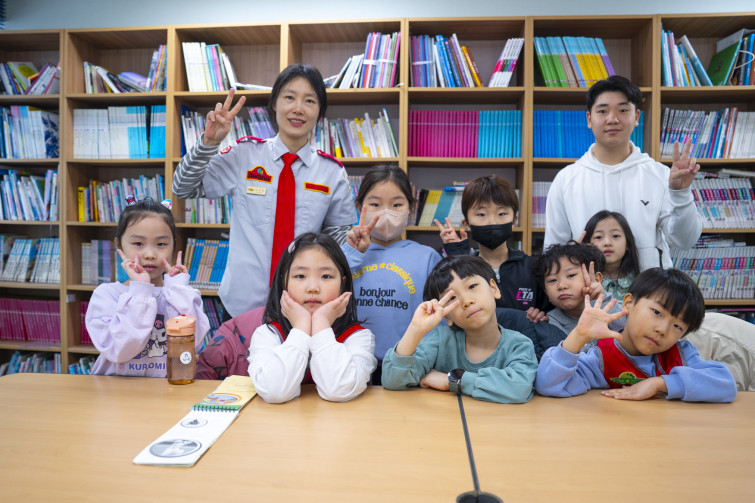 YTo1ODp7czo4OiJGaWxlTmFtZSI7czo0MDoiYjgyYzM0ZjMtYjBiNS00N2ViLWJiYjQtOTk4MzQ4OGQ5ZjRiLmpwZyI7czoxMjoiRmlsZURhdGVUaW1lIjtpOjE3NDIwMjQ1NDQ7czo4OiJGaWxlU2l6ZSI7aToxNTEyNTEzO3M6ODoiRmlsZVR5cGUiO2k6MjtzOjg6Ik1pbWVUeXBlIjtzOjEwOiJpbWFnZS9qcGVnIjtzOjEzOiJTZWN0aW9uc0ZvdW5kIjtzOjMwOiJBTllfVEFHLCBJRkQwLCBUSFVNQk5BSUwsIEVYSUYiO3M6ODoiQ09NUFVURUQiO2E6OTp7czo0OiJodG1sIjtzOjI2OiJ3aWR0aD0iMTc1MiIgaGVpZ2h0PSIxMTY4IiI7czo2OiJIZWlnaHQiO2k6MTE2ODtzOjU6IldpZHRoIjtpOjE3NTI7czo3OiJJc0NvbG9yIjtpOjE7czoxNzoiQnl0ZU9yZGVyTW90b3JvbGEiO2k6MDtzOjE1OiJBcGVydHVyZUZOdW1iZXIiO3M6NToiZi8yLjgiO3M6OToiQ29weXJpZ2h0IjtzOjQ6IllBQkMiO3M6MTg6IlRodW1ibmFpbC5GaWxlVHlwZSI7aToyO3M6MTg6IlRodW1ibmFpbC5NaW1lVHlwZSI7czoxMDoiaW1hZ2UvanBlZyI7fXM6NDoiTWFrZSI7czo0OiJTT05ZIjtzOjU6Ik1vZGVsIjtzOjg6IklMQ0UtN000IjtzOjExOiJYUmVzb2x1dGlvbiI7czo1OiIyNDAvMSI7czoxMToiWVJlc29sdXRpb24iO3M6NToiMjQwLzEiO3M6MTQ6IlJlc29sdXRpb25Vbml0IjtpOjI7czo4OiJTb2Z0d2FyZSI7czo1MDoiQWRvYmUgUGhvdG9zaG9wIExpZ2h0cm9vbSBDbGFzc2ljIDE0LjIgKE1hY2ludG9zaCkiO3M6ODoiRGF0ZVRpbWUiO3M6MTk6IjIwMjU6MDM6MTUgMTU6NDQ6NDAiO3M6NjoiQXJ0aXN0IjtzOjc6IllBQkNfU0ciO3M6OToiQ29weXJpZ2h0IjtzOjQ6IllBQkMiO3M6MTY6IkV4aWZfSUZEX1BvaW50ZXIiO2k6MjUyO3M6OToiVEhVTUJOQUlMIjthOjY6e3M6MTE6IkNvbXByZXNzaW9uIjtpOjY7czoxMToiWFJlc29sdXRpb24iO3M6NDoiNzIvMSI7czoxMToiWVJlc29sdXRpb24iO3M6NDoiNzIvMSI7czoxNDoiUmVzb2x1dGlvblVuaXQiO2k6MjtzOjIxOiJKUEVHSW50ZXJjaGFuZ2VGb3JtYXQiO2k6MTAzODtzOjI3OiJKUEVHSW50ZXJjaGFuZ2VGb3JtYXRMZW5ndGgiO2k6MjE1NjI7fXM6MTI6IkV4cG9zdXJlVGltZSI7czo1OiIxLzIwMCI7czo3OiJGTnVtYmVyIjtzOjU6IjI4LzEwIjtzOjE1OiJFeHBvc3VyZVByb2dyYW0iO2k6MTtzOjE1OiJJU09TcGVlZFJhdGluZ3MiO2k6NDAwO3M6MTk6IlVuZGVmaW5lZFRhZzoweDg4MzAiO2k6MjtzOjE5OiJVbmRlZmluZWRUYWc6MHg4ODMyIjtpOjQwMDtzOjExOiJFeGlmVmVyc2lvbiI7czo0OiIwMjMyIjtzOjE2OiJEYXRlVGltZU9yaWdpbmFsIjtzOjE5OiIyMDI1OjAzOjE1IDEwOjQyOjA1IjtzOjE3OiJEYXRlVGltZURpZ2l0aXplZCI7czoxOToiMjAyNTowMzoxNSAxMDo0MjowNSI7czoxOToiVW5kZWZpbmVkVGFnOjB4OTAxMCI7czo2OiIrMDk6MDAiO3M6MTk6IlVuZGVmaW5lZFRhZzoweDkwMTEiO3M6NjoiKzA5OjAwIjtzOjE5OiJVbmRlZmluZWRUYWc6MHg5MDEyIjtzOjY6IiswOTowMCI7czoxNzoiU2h1dHRlclNwZWVkVmFsdWUiO3M6MTU6Ijc2NDM4NTYvMTAwMDAwMCI7czoxMzoiQXBlcnR1cmVWYWx1ZSI7czoxNToiMjk3MDg1NC8xMDAwMDAwIjtzOjE1OiJCcmlnaHRuZXNzVmFsdWUiO3M6OToiOTU1NC8yNTYwIjtzOjE3OiJFeHBvc3VyZUJpYXNWYWx1ZSI7czo0OiIwLzEwIjtzOjE2OiJNYXhBcGVydHVyZVZhbHVlIjtzOjc6Ijc2MC8yNTYiO3M6MTI6Ik1ldGVyaW5nTW9kZSI7aTo1O3M6MTE6IkxpZ2h0U291cmNlIjtpOjA7czo1OiJGbGFzaCI7aToxMztzOjExOiJGb2NhbExlbmd0aCI7czo2OiIyNDAvMTAiO3M6MTg6IlN1YlNlY1RpbWVPcmlnaW5hbCI7czozOiIzNDEiO3M6MTk6IlN1YlNlY1RpbWVEaWdpdGl6ZWQiO3M6MzoiMzQxIjtzOjEwOiJDb2xvclNwYWNlIjtpOjY1NTM1O3M6MjE6IkZvY2FsUGxhbmVYUmVzb2x1dGlvbiI7czoxNDoiNjQ0NDkzMzkvMzI3NjgiO3M6MjE6IkZvY2FsUGxhbmVZUmVzb2x1dGlvbiI7czoxNDoiNjQ0NDkzMzkvMzI3NjgiO3M6MjQ6IkZvY2FsUGxhbmVSZXNvbHV0aW9uVW5pdCI7aTozO3M6MTA6IkZpbGVTb3VyY2UiO3M6MToiAyI7czo5OiJTY2VuZVR5cGUiO3M6MToiASI7czoxNDoiQ3VzdG9tUmVuZGVyZWQiO2k6MDtzOjEyOiJFeHBvc3VyZU1vZGUiO2k6MTtzOjEyOiJXaGl0ZUJhbGFuY2UiO2k6MDtzOjE2OiJEaWdpdGFsWm9vbVJhdGlvIjtzOjU6IjE2LzE2IjtzOjIxOiJGb2NhbExlbmd0aEluMzVtbUZpbG0iO2k6MjQ7czoxNjoiU2NlbmVDYXB0dXJlVHlwZSI7aTowO3M6ODoiQ29udHJhc3QiO2k6MDtzOjEwOiJTYXR1cmF0aW9uIjtpOjA7czo5OiJTaGFycG5lc3MiO2k6MDtzOjE5OiJVbmRlZmluZWRUYWc6MHhBNDMyIjthOjQ6e2k6MDtzOjY6IjI0MC8xMCI7aToxO3M6NjoiNzAwLzEwIjtpOjI7czo1OiIyOC8xMCI7aTozO3M6NToiMjgvMTAiO31zOjE5OiJVbmRlZmluZWRUYWc6MHhBNDM0IjtzOjIxOiJGRSAyNC03MG1tIEYyLjggR00gSUkiO30=