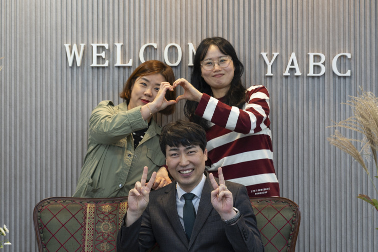 YTo1ODp7czo4OiJGaWxlTmFtZSI7czo0MDoiYjg0MDJlYmEtODA1MC00NjY1LWJmNTgtZWQzNWM3MGZmZGYwLmpwZyI7czoxMjoiRmlsZURhdGVUaW1lIjtpOjE3NjIyNDU1Njg7czo4OiJGaWxlU2l6ZSI7aTo5MDgzOTU7czo4OiJGaWxlVHlwZSI7aToyO3M6ODoiTWltZVR5cGUiO3M6MTA6ImltYWdlL2pwZWciO3M6MTM6IlNlY3Rpb25zRm91bmQiO3M6MzA6IkFOWV9UQUcsIElGRDAsIFRIVU1CTkFJTCwgRVhJRiI7czo4OiJDT01QVVRFRCI7YTo5OntzOjQ6Imh0bWwiO3M6MjU6IndpZHRoPSIxMzQ1IiBoZWlnaHQ9Ijg5NyIiO3M6NjoiSGVpZ2h0IjtpOjg5NztzOjU6IldpZHRoIjtpOjEzNDU7czo3OiJJc0NvbG9yIjtpOjE7czoxNzoiQnl0ZU9yZGVyTW90b3JvbGEiO2k6MDtzOjE1OiJBcGVydHVyZUZOdW1iZXIiO3M6NToiZi8zLjIiO3M6OToiQ29weXJpZ2h0IjtzOjQ6IllBQkMiO3M6MTg6IlRodW1ibmFpbC5GaWxlVHlwZSI7aToyO3M6MTg6IlRodW1ibmFpbC5NaW1lVHlwZSI7czoxMDoiaW1hZ2UvanBlZyI7fXM6NDoiTWFrZSI7czo0OiJTT05ZIjtzOjU6Ik1vZGVsIjtzOjg6IklMQ0UtN000IjtzOjExOiJYUmVzb2x1dGlvbiI7czo1OiIyNDAvMSI7czoxMToiWVJlc29sdXRpb24iO3M6NToiMjQwLzEiO3M6MTQ6IlJlc29sdXRpb25Vbml0IjtpOjI7czo4OiJTb2Z0d2FyZSI7czo1MDoiQWRvYmUgUGhvdG9zaG9wIExpZ2h0cm9vbSBDbGFzc2ljIDE1LjAgKE1hY2ludG9zaCkiO3M6ODoiRGF0ZVRpbWUiO3M6MTk6IjIwMjU6MTE6MDQgMTQ6MDc6MjIiO3M6NjoiQXJ0aXN0IjtzOjc6IllBQkNfU0ciO3M6OToiQ29weXJpZ2h0IjtzOjQ6IllBQkMiO3M6MTY6IkV4aWZfSUZEX1BvaW50ZXIiO2k6MjUyO3M6OToiVEhVTUJOQUlMIjthOjY6e3M6MTE6IkNvbXByZXNzaW9uIjtpOjY7czoxMToiWFJlc29sdXRpb24iO3M6NDoiNzIvMSI7czoxMToiWVJlc29sdXRpb24iO3M6NDoiNzIvMSI7czoxNDoiUmVzb2x1dGlvblVuaXQiO2k6MjtzOjIxOiJKUEVHSW50ZXJjaGFuZ2VGb3JtYXQiO2k6MTAzODtzOjI3OiJKUEVHSW50ZXJjaGFuZ2VGb3JtYXRMZW5ndGgiO2k6MTQ4MzQ7fXM6MTI6IkV4cG9zdXJlVGltZSI7czo0OiIxLzYwIjtzOjc6IkZOdW1iZXIiO3M6NToiMzIvMTAiO3M6MTU6IkV4cG9zdXJlUHJvZ3JhbSI7aToxO3M6MTU6IklTT1NwZWVkUmF0aW5ncyI7aTozMjA7czoxOToiVW5kZWZpbmVkVGFnOjB4ODgzMCI7aToyO3M6MTk6IlVuZGVmaW5lZFRhZzoweDg4MzIiO2k6MzIwO3M6MTE6IkV4aWZWZXJzaW9uIjtzOjQ6IjAyMzIiO3M6MTY6IkRhdGVUaW1lT3JpZ2luYWwiO3M6MTk6IjIwMjU6MTA6MjYgMTM6MDI6NTIiO3M6MTc6IkRhdGVUaW1lRGlnaXRpemVkIjtzOjE5OiIyMDI1OjEwOjI2IDEzOjAyOjUyIjtzOjE5OiJVbmRlZmluZWRUYWc6MHg5MDEwIjtzOjY6IiswOTowMCI7czoxOToiVW5kZWZpbmVkVGFnOjB4OTAxMSI7czo2OiIrMDk6MDAiO3M6MTk6IlVuZGVmaW5lZFRhZzoweDkwMTIiO3M6NjoiKzA5OjAwIjtzOjE3OiJTaHV0dGVyU3BlZWRWYWx1ZSI7czoxNToiNTkwNjg5MS8xMDAwMDAwIjtzOjEzOiJBcGVydHVyZVZhbHVlIjtzOjE1OiIzMzU2MTQ0LzEwMDAwMDAiO3M6MTU6IkJyaWdodG5lc3NWYWx1ZSI7czo5OiI1MDc0LzI1NjAiO3M6MTc6IkV4cG9zdXJlQmlhc1ZhbHVlIjtzOjQ6IjAvMTAiO3M6MTY6Ik1heEFwZXJ0dXJlVmFsdWUiO3M6NzoiNzYwLzI1NiI7czoxMjoiTWV0ZXJpbmdNb2RlIjtpOjU7czoxMToiTGlnaHRTb3VyY2UiO2k6MDtzOjU6IkZsYXNoIjtpOjEzO3M6MTE6IkZvY2FsTGVuZ3RoIjtzOjY6IjcwMC8xMCI7czoxODoiU3ViU2VjVGltZU9yaWdpbmFsIjtzOjM6IjUwNiI7czoxOToiU3ViU2VjVGltZURpZ2l0aXplZCI7czozOiI1MDYiO3M6MTA6IkNvbG9yU3BhY2UiO2k6NjU1MzU7czoyMToiRm9jYWxQbGFuZVhSZXNvbHV0aW9uIjtzOjE0OiI2NDQ0OTMzOS8zMjc2OCI7czoyMToiRm9jYWxQbGFuZVlSZXNvbHV0aW9uIjtzOjE0OiI2NDQ0OTMzOS8zMjc2OCI7czoyNDoiRm9jYWxQbGFuZVJlc29sdXRpb25Vbml0IjtpOjM7czoxMDoiRmlsZVNvdXJjZSI7czoxOiIDIjtzOjk6IlNjZW5lVHlwZSI7czoxOiIBIjtzOjE0OiJDdXN0b21SZW5kZXJlZCI7aTowO3M6MTI6IkV4cG9zdXJlTW9kZSI7aToxO3M6MTI6IldoaXRlQmFsYW5jZSI7aToxO3M6MTY6IkRpZ2l0YWxab29tUmF0aW8iO3M6NToiMTYvMTYiO3M6MjE6IkZvY2FsTGVuZ3RoSW4zNW1tRmlsbSI7aTo3MDtzOjE2OiJTY2VuZUNhcHR1cmVUeXBlIjtpOjA7czo4OiJDb250cmFzdCI7aTowO3M6MTA6IlNhdHVyYXRpb24iO2k6MDtzOjk6IlNoYXJwbmVzcyI7aTowO3M6MTk6IlVuZGVmaW5lZFRhZzoweEE0MzIiO2E6NDp7aTowO3M6NjoiMjQwLzEwIjtpOjE7czo2OiI3MDAvMTAiO2k6MjtzOjU6IjI4LzEwIjtpOjM7czo1OiIyOC8xMCI7fXM6MTk6IlVuZGVmaW5lZFRhZzoweEE0MzQiO3M6MjE6IkZFIDI0LTcwbW0gRjIuOCBHTSBJSSI7fQ==