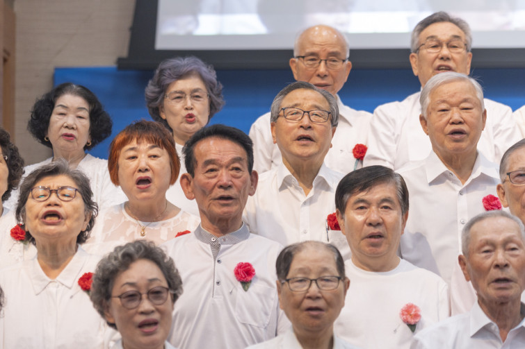 YTo1ODp7czo4OiJGaWxlTmFtZSI7czo0MDoiYjlkMWFkNjUtYjFmMS00YTk0LTg0MzktNTgxMWViZDdkZDMxLmpwZyI7czoxMjoiRmlsZURhdGVUaW1lIjtpOjE3NDcwOTY4MzE7czo4OiJGaWxlU2l6ZSI7aToxMTkyNDY5O3M6ODoiRmlsZVR5cGUiO2k6MjtzOjg6Ik1pbWVUeXBlIjtzOjEwOiJpbWFnZS9qcGVnIjtzOjEzOiJTZWN0aW9uc0ZvdW5kIjtzOjMwOiJBTllfVEFHLCBJRkQwLCBUSFVNQk5BSUwsIEVYSUYiO3M6ODoiQ09NUFVURUQiO2E6OTp7czo0OiJodG1sIjtzOjI2OiJ3aWR0aD0iMTc1MiIgaGVpZ2h0PSIxMTY4IiI7czo2OiJIZWlnaHQiO2k6MTE2ODtzOjU6IldpZHRoIjtpOjE3NTI7czo3OiJJc0NvbG9yIjtpOjE7czoxNzoiQnl0ZU9yZGVyTW90b3JvbGEiO2k6MDtzOjE1OiJBcGVydHVyZUZOdW1iZXIiO3M6NToiZi80LjAiO3M6OToiQ29weXJpZ2h0IjtzOjQ6IllBQkMiO3M6MTg6IlRodW1ibmFpbC5GaWxlVHlwZSI7aToyO3M6MTg6IlRodW1ibmFpbC5NaW1lVHlwZSI7czoxMDoiaW1hZ2UvanBlZyI7fXM6NDoiTWFrZSI7czo0OiJTT05ZIjtzOjU6Ik1vZGVsIjtzOjg6IklMQ0UtN000IjtzOjExOiJYUmVzb2x1dGlvbiI7czo1OiIyNDAvMSI7czoxMToiWVJlc29sdXRpb24iO3M6NToiMjQwLzEiO3M6MTQ6IlJlc29sdXRpb25Vbml0IjtpOjI7czo4OiJTb2Z0d2FyZSI7czo1MjoiQWRvYmUgUGhvdG9zaG9wIExpZ2h0cm9vbSBDbGFzc2ljIDE0LjMuMSAoTWFjaW50b3NoKSI7czo4OiJEYXRlVGltZSI7czoxOToiMjAyNTowNToxMSAyMToyMjo1NCI7czo2OiJBcnRpc3QiO3M6NzoiWUFCQ19TRyI7czo5OiJDb3B5cmlnaHQiO3M6NDoiWUFCQyI7czoxNjoiRXhpZl9JRkRfUG9pbnRlciI7aToyNTQ7czo5OiJUSFVNQk5BSUwiO2E6Njp7czoxMToiQ29tcHJlc3Npb24iO2k6NjtzOjExOiJYUmVzb2x1dGlvbiI7czo0OiI3Mi8xIjtzOjExOiJZUmVzb2x1dGlvbiI7czo0OiI3Mi8xIjtzOjE0OiJSZXNvbHV0aW9uVW5pdCI7aToyO3M6MjE6IkpQRUdJbnRlcmNoYW5nZUZvcm1hdCI7aToxMDQwO3M6Mjc6IkpQRUdJbnRlcmNoYW5nZUZvcm1hdExlbmd0aCI7aToxNjM0NDt9czoxMjoiRXhwb3N1cmVUaW1lIjtzOjU6IjEvMTYwIjtzOjc6IkZOdW1iZXIiO3M6MzoiNC8xIjtzOjE1OiJFeHBvc3VyZVByb2dyYW0iO2k6MTtzOjE1OiJJU09TcGVlZFJhdGluZ3MiO2k6NTAwO3M6MTk6IlVuZGVmaW5lZFRhZzoweDg4MzAiO2k6MjtzOjE5OiJVbmRlZmluZWRUYWc6MHg4ODMyIjtpOjUwMDtzOjExOiJFeGlmVmVyc2lvbiI7czo0OiIwMjMyIjtzOjE2OiJEYXRlVGltZU9yaWdpbmFsIjtzOjE5OiIyMDI1OjA1OjExIDExOjQ3OjM0IjtzOjE3OiJEYXRlVGltZURpZ2l0aXplZCI7czoxOToiMjAyNTowNToxMSAxMTo0NzozNCI7czoxOToiVW5kZWZpbmVkVGFnOjB4OTAxMCI7czo2OiIrMDk6MDAiO3M6MTk6IlVuZGVmaW5lZFRhZzoweDkwMTEiO3M6NjoiKzA5OjAwIjtzOjE5OiJVbmRlZmluZWRUYWc6MHg5MDEyIjtzOjY6IiswOTowMCI7czoxNzoiU2h1dHRlclNwZWVkVmFsdWUiO3M6MTU6IjczMjE5MjgvMTAwMDAwMCI7czoxMzoiQXBlcnR1cmVWYWx1ZSI7czozOiI0LzEiO3M6MTU6IkJyaWdodG5lc3NWYWx1ZSI7czo5OiI4ODU0LzI1NjAiO3M6MTc6IkV4cG9zdXJlQmlhc1ZhbHVlIjtzOjQ6IjAvMTAiO3M6MTY6Ik1heEFwZXJ0dXJlVmFsdWUiO3M6ODoiMTAyNC8yNTYiO3M6MTI6Ik1ldGVyaW5nTW9kZSI7aTo1O3M6MTE6IkxpZ2h0U291cmNlIjtpOjA7czo1OiJGbGFzaCI7aToxNjtzOjExOiJGb2NhbExlbmd0aCI7czo3OiIxMzAwLzEwIjtzOjE4OiJTdWJTZWNUaW1lT3JpZ2luYWwiO3M6MzoiMjQ0IjtzOjE5OiJTdWJTZWNUaW1lRGlnaXRpemVkIjtzOjM6IjI0NCI7czoxMDoiQ29sb3JTcGFjZSI7aTo2NTUzNTtzOjIxOiJGb2NhbFBsYW5lWFJlc29sdXRpb24iO3M6MTQ6IjY0NDQ5MzM5LzMyNzY4IjtzOjIxOiJGb2NhbFBsYW5lWVJlc29sdXRpb24iO3M6MTQ6IjY0NDQ5MzM5LzMyNzY4IjtzOjI0OiJGb2NhbFBsYW5lUmVzb2x1dGlvblVuaXQiO2k6MztzOjEwOiJGaWxlU291cmNlIjtzOjE6IgMiO3M6OToiU2NlbmVUeXBlIjtzOjE6IgEiO3M6MTQ6IkN1c3RvbVJlbmRlcmVkIjtpOjA7czoxMjoiRXhwb3N1cmVNb2RlIjtpOjE7czoxMjoiV2hpdGVCYWxhbmNlIjtpOjA7czoxNjoiRGlnaXRhbFpvb21SYXRpbyI7czo1OiIxNi8xNiI7czoyMToiRm9jYWxMZW5ndGhJbjM1bW1GaWxtIjtpOjEzMDtzOjE2OiJTY2VuZUNhcHR1cmVUeXBlIjtpOjA7czo4OiJDb250cmFzdCI7aTowO3M6MTA6IlNhdHVyYXRpb24iO2k6MDtzOjk6IlNoYXJwbmVzcyI7aTowO3M6MTk6IlVuZGVmaW5lZFRhZzoweEE0MzIiO2E6NDp7aTowO3M6NjoiNzAwLzEwIjtpOjE7czo3OiIyMDAwLzEwIjtpOjI7czo1OiI0MC8xMCI7aTozO3M6NToiNDAvMTAiO31zOjE5OiJVbmRlZmluZWRUYWc6MHhBNDM0IjtzOjIwOiJGRSA3MC0yMDBtbSBGNCBHIE9TUyI7fQ==