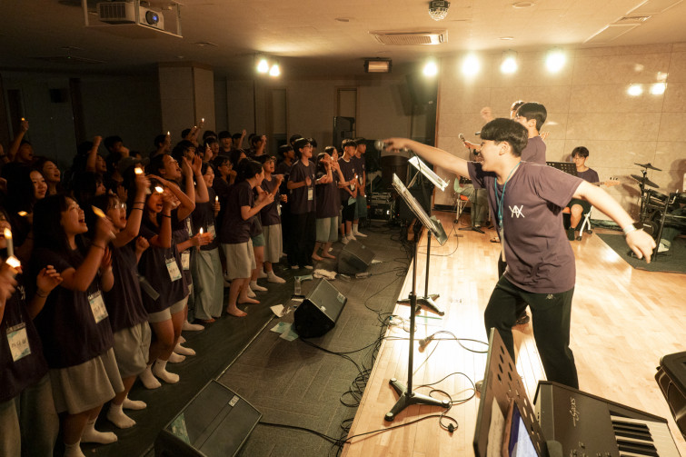 YTo1ODp7czo4OiJGaWxlTmFtZSI7czo0MDoiYmM4NDAxZjQtYmIxYi00MmYyLWExNTgtNTBjMGJmMjExOTA1LmpwZyI7czoxMjoiRmlsZURhdGVUaW1lIjtpOjE3NTM3NjYwODk7czo4OiJGaWxlU2l6ZSI7aToxNzM4MTU0O3M6ODoiRmlsZVR5cGUiO2k6MjtzOjg6Ik1pbWVUeXBlIjtzOjEwOiJpbWFnZS9qcGVnIjtzOjEzOiJTZWN0aW9uc0ZvdW5kIjtzOjMwOiJBTllfVEFHLCBJRkQwLCBUSFVNQk5BSUwsIEVYSUYiO3M6ODoiQ09NUFVURUQiO2E6OTp7czo0OiJodG1sIjtzOjI2OiJ3aWR0aD0iMTc1MiIgaGVpZ2h0PSIxMTY4IiI7czo2OiJIZWlnaHQiO2k6MTE2ODtzOjU6IldpZHRoIjtpOjE3NTI7czo3OiJJc0NvbG9yIjtpOjE7czoxNzoiQnl0ZU9yZGVyTW90b3JvbGEiO2k6MDtzOjE1OiJBcGVydHVyZUZOdW1iZXIiO3M6NToiZi82LjMiO3M6OToiQ29weXJpZ2h0IjtzOjQ6IllBQkMiO3M6MTg6IlRodW1ibmFpbC5GaWxlVHlwZSI7aToyO3M6MTg6IlRodW1ibmFpbC5NaW1lVHlwZSI7czoxMDoiaW1hZ2UvanBlZyI7fXM6NDoiTWFrZSI7czo0OiJTT05ZIjtzOjU6Ik1vZGVsIjtzOjg6IklMQ0UtN000IjtzOjExOiJYUmVzb2x1dGlvbiI7czo1OiIyNDAvMSI7czoxMToiWVJlc29sdXRpb24iO3M6NToiMjQwLzEiO3M6MTQ6IlJlc29sdXRpb25Vbml0IjtpOjI7czo4OiJTb2Z0d2FyZSI7czo1MDoiQWRvYmUgUGhvdG9zaG9wIExpZ2h0cm9vbSBDbGFzc2ljIDE0LjQgKE1hY2ludG9zaCkiO3M6ODoiRGF0ZVRpbWUiO3M6MTk6IjIwMjU6MDc6MjkgMTQ6MTQ6MzMiO3M6NjoiQXJ0aXN0IjtzOjc6IllBQkNfU0ciO3M6OToiQ29weXJpZ2h0IjtzOjQ6IllBQkMiO3M6MTY6IkV4aWZfSUZEX1BvaW50ZXIiO2k6MjUyO3M6OToiVEhVTUJOQUlMIjthOjY6e3M6MTE6IkNvbXByZXNzaW9uIjtpOjY7czoxMToiWFJlc29sdXRpb24iO3M6NDoiNzIvMSI7czoxMToiWVJlc29sdXRpb24iO3M6NDoiNzIvMSI7czoxNDoiUmVzb2x1dGlvblVuaXQiO2k6MjtzOjIxOiJKUEVHSW50ZXJjaGFuZ2VGb3JtYXQiO2k6MTAzODtzOjI3OiJKUEVHSW50ZXJjaGFuZ2VGb3JtYXRMZW5ndGgiO2k6MTgxNDI7fXM6MTI6IkV4cG9zdXJlVGltZSI7czo0OiIxLzYwIjtzOjc6IkZOdW1iZXIiO3M6NToiNjMvMTAiO3M6MTU6IkV4cG9zdXJlUHJvZ3JhbSI7aToxO3M6MTU6IklTT1NwZWVkUmF0aW5ncyI7aTo4MDAwO3M6MTk6IlVuZGVmaW5lZFRhZzoweDg4MzAiO2k6MjtzOjE5OiJVbmRlZmluZWRUYWc6MHg4ODMyIjtpOjgwMDA7czoxMToiRXhpZlZlcnNpb24iO3M6NDoiMDIzMiI7czoxNjoiRGF0ZVRpbWVPcmlnaW5hbCI7czoxOToiMjAyNTowNzoyNyAyMzoyODo0MCI7czoxNzoiRGF0ZVRpbWVEaWdpdGl6ZWQiO3M6MTk6IjIwMjU6MDc6MjcgMjM6Mjg6NDAiO3M6MTk6IlVuZGVmaW5lZFRhZzoweDkwMTAiO3M6NjoiKzA5OjAwIjtzOjE5OiJVbmRlZmluZWRUYWc6MHg5MDExIjtzOjY6IiswOTowMCI7czoxOToiVW5kZWZpbmVkVGFnOjB4OTAxMiI7czo2OiIrMDk6MDAiO3M6MTc6IlNodXR0ZXJTcGVlZFZhbHVlIjtzOjE1OiI1OTA2ODkxLzEwMDAwMDAiO3M6MTM6IkFwZXJ0dXJlVmFsdWUiO3M6MTU6IjUzMTA3MDQvMTAwMDAwMCI7czoxNToiQnJpZ2h0bmVzc1ZhbHVlIjtzOjg6IjI2NC8yNTYwIjtzOjE3OiJFeHBvc3VyZUJpYXNWYWx1ZSI7czo0OiIwLzEwIjtzOjE2OiJNYXhBcGVydHVyZVZhbHVlIjtzOjc6Ijc2MC8yNTYiO3M6MTI6Ik1ldGVyaW5nTW9kZSI7aTo1O3M6MTE6IkxpZ2h0U291cmNlIjtpOjA7czo1OiJGbGFzaCI7aToxNjtzOjExOiJGb2NhbExlbmd0aCI7czo2OiIyNDAvMTAiO3M6MTg6IlN1YlNlY1RpbWVPcmlnaW5hbCI7czozOiI2MDQiO3M6MTk6IlN1YlNlY1RpbWVEaWdpdGl6ZWQiO3M6MzoiNjA0IjtzOjEwOiJDb2xvclNwYWNlIjtpOjY1NTM1O3M6MjE6IkZvY2FsUGxhbmVYUmVzb2x1dGlvbiI7czoxNDoiNjQ0NDkzMzkvMzI3NjgiO3M6MjE6IkZvY2FsUGxhbmVZUmVzb2x1dGlvbiI7czoxNDoiNjQ0NDkzMzkvMzI3NjgiO3M6MjQ6IkZvY2FsUGxhbmVSZXNvbHV0aW9uVW5pdCI7aTozO3M6MTA6IkZpbGVTb3VyY2UiO3M6MToiAyI7czo5OiJTY2VuZVR5cGUiO3M6MToiASI7czoxNDoiQ3VzdG9tUmVuZGVyZWQiO2k6MDtzOjEyOiJFeHBvc3VyZU1vZGUiO2k6MTtzOjEyOiJXaGl0ZUJhbGFuY2UiO2k6MTtzOjE2OiJEaWdpdGFsWm9vbVJhdGlvIjtzOjU6IjE2LzE2IjtzOjIxOiJGb2NhbExlbmd0aEluMzVtbUZpbG0iO2k6MjQ7czoxNjoiU2NlbmVDYXB0dXJlVHlwZSI7aTowO3M6ODoiQ29udHJhc3QiO2k6MDtzOjEwOiJTYXR1cmF0aW9uIjtpOjA7czo5OiJTaGFycG5lc3MiO2k6MDtzOjE5OiJVbmRlZmluZWRUYWc6MHhBNDMyIjthOjQ6e2k6MDtzOjY6IjI0MC8xMCI7aToxO3M6NjoiNzAwLzEwIjtpOjI7czo1OiIyOC8xMCI7aTozO3M6NToiMjgvMTAiO31zOjE5OiJVbmRlZmluZWRUYWc6MHhBNDM0IjtzOjIxOiJGRSAyNC03MG1tIEYyLjggR00gSUkiO30=