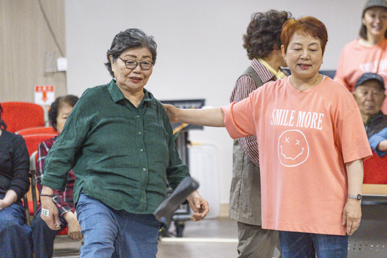 YTo1ODp7czo4OiJGaWxlTmFtZSI7czo0MDoiYmM5NGFlOWEtMWNhOS00NjlhLWFmMGItMTk2YTIzNDJjMGIxLmpwZyI7czoxMjoiRmlsZURhdGVUaW1lIjtpOjE3NDg1ODU0NTU7czo4OiJGaWxlU2l6ZSI7aTozMjMzNTQ3O3M6ODoiRmlsZVR5cGUiO2k6MjtzOjg6Ik1pbWVUeXBlIjtzOjEwOiJpbWFnZS9qcGVnIjtzOjEzOiJTZWN0aW9uc0ZvdW5kIjtzOjMwOiJBTllfVEFHLCBJRkQwLCBUSFVNQk5BSUwsIEVYSUYiO3M6ODoiQ09NUFVURUQiO2E6OTp7czo0OiJodG1sIjtzOjI2OiJ3aWR0aD0iMTc0NSIgaGVpZ2h0PSIxMTYzIiI7czo2OiJIZWlnaHQiO2k6MTE2MztzOjU6IldpZHRoIjtpOjE3NDU7czo3OiJJc0NvbG9yIjtpOjE7czoxNzoiQnl0ZU9yZGVyTW90b3JvbGEiO2k6MDtzOjE1OiJBcGVydHVyZUZOdW1iZXIiO3M6NToiZi80LjAiO3M6OToiQ29weXJpZ2h0IjtzOjQ6IllBQkMiO3M6MTg6IlRodW1ibmFpbC5GaWxlVHlwZSI7aToyO3M6MTg6IlRodW1ibmFpbC5NaW1lVHlwZSI7czoxMDoiaW1hZ2UvanBlZyI7fXM6NDoiTWFrZSI7czo0OiJTT05ZIjtzOjU6Ik1vZGVsIjtzOjg6IklMQ0UtN000IjtzOjExOiJYUmVzb2x1dGlvbiI7czo1OiIyNDAvMSI7czoxMToiWVJlc29sdXRpb24iO3M6NToiMjQwLzEiO3M6MTQ6IlJlc29sdXRpb25Vbml0IjtpOjI7czo4OiJTb2Z0d2FyZSI7czo1MjoiQWRvYmUgUGhvdG9zaG9wIExpZ2h0cm9vbSBDbGFzc2ljIDE0LjMuMSAoTWFjaW50b3NoKSI7czo4OiJEYXRlVGltZSI7czoxOToiMjAyNTowNTozMCAxNTowODowMSI7czo2OiJBcnRpc3QiO3M6NzoiWUFCQ19TRyI7czo5OiJDb3B5cmlnaHQiO3M6NDoiWUFCQyI7czoxNjoiRXhpZl9JRkRfUG9pbnRlciI7aToyNTQ7czo5OiJUSFVNQk5BSUwiO2E6Njp7czoxMToiQ29tcHJlc3Npb24iO2k6NjtzOjExOiJYUmVzb2x1dGlvbiI7czo0OiI3Mi8xIjtzOjExOiJZUmVzb2x1dGlvbiI7czo0OiI3Mi8xIjtzOjE0OiJSZXNvbHV0aW9uVW5pdCI7aToyO3M6MjE6IkpQRUdJbnRlcmNoYW5nZUZvcm1hdCI7aToxMDQwO3M6Mjc6IkpQRUdJbnRlcmNoYW5nZUZvcm1hdExlbmd0aCI7aToxNTMyNDt9czoxMjoiRXhwb3N1cmVUaW1lIjtzOjU6IjEvNDAwIjtzOjc6IkZOdW1iZXIiO3M6MzoiNC8xIjtzOjE1OiJFeHBvc3VyZVByb2dyYW0iO2k6MTtzOjE1OiJJU09TcGVlZFJhdGluZ3MiO2k6MjAwMDtzOjE5OiJVbmRlZmluZWRUYWc6MHg4ODMwIjtpOjI7czoxOToiVW5kZWZpbmVkVGFnOjB4ODgzMiI7aToyMDAwO3M6MTE6IkV4aWZWZXJzaW9uIjtzOjQ6IjAyMzIiO3M6MTY6IkRhdGVUaW1lT3JpZ2luYWwiO3M6MTk6IjIwMjU6MDU6MzAgMTA6NTM6MzciO3M6MTc6IkRhdGVUaW1lRGlnaXRpemVkIjtzOjE5OiIyMDI1OjA1OjMwIDEwOjUzOjM3IjtzOjE5OiJVbmRlZmluZWRUYWc6MHg5MDEwIjtzOjY6IiswOTowMCI7czoxOToiVW5kZWZpbmVkVGFnOjB4OTAxMSI7czo2OiIrMDk6MDAiO3M6MTk6IlVuZGVmaW5lZFRhZzoweDkwMTIiO3M6NjoiKzA5OjAwIjtzOjE3OiJTaHV0dGVyU3BlZWRWYWx1ZSI7czoxNToiODY0Mzg1Ni8xMDAwMDAwIjtzOjEzOiJBcGVydHVyZVZhbHVlIjtzOjM6IjQvMSI7czoxNToiQnJpZ2h0bmVzc1ZhbHVlIjtzOjk6IjM4NTQvMjU2MCI7czoxNzoiRXhwb3N1cmVCaWFzVmFsdWUiO3M6NDoiMC8xMCI7czoxNjoiTWF4QXBlcnR1cmVWYWx1ZSI7czo4OiIxMDI0LzI1NiI7czoxMjoiTWV0ZXJpbmdNb2RlIjtpOjU7czoxMToiTGlnaHRTb3VyY2UiO2k6MDtzOjU6IkZsYXNoIjtpOjE2O3M6MTE6IkZvY2FsTGVuZ3RoIjtzOjc6IjE3MTAvMTAiO3M6MTg6IlN1YlNlY1RpbWVPcmlnaW5hbCI7czozOiI0MzQiO3M6MTk6IlN1YlNlY1RpbWVEaWdpdGl6ZWQiO3M6MzoiNDM0IjtzOjEwOiJDb2xvclNwYWNlIjtpOjY1NTM1O3M6MjE6IkZvY2FsUGxhbmVYUmVzb2x1dGlvbiI7czoxNDoiNjQ0NDkzMzkvMzI3NjgiO3M6MjE6IkZvY2FsUGxhbmVZUmVzb2x1dGlvbiI7czoxNDoiNjQ0NDkzMzkvMzI3NjgiO3M6MjQ6IkZvY2FsUGxhbmVSZXNvbHV0aW9uVW5pdCI7aTozO3M6MTA6IkZpbGVTb3VyY2UiO3M6MToiAyI7czo5OiJTY2VuZVR5cGUiO3M6MToiASI7czoxNDoiQ3VzdG9tUmVuZGVyZWQiO2k6MDtzOjEyOiJFeHBvc3VyZU1vZGUiO2k6MTtzOjEyOiJXaGl0ZUJhbGFuY2UiO2k6MTtzOjE2OiJEaWdpdGFsWm9vbVJhdGlvIjtzOjU6IjE2LzE2IjtzOjIxOiJGb2NhbExlbmd0aEluMzVtbUZpbG0iO2k6MTcxO3M6MTY6IlNjZW5lQ2FwdHVyZVR5cGUiO2k6MDtzOjg6IkNvbnRyYXN0IjtpOjA7czoxMDoiU2F0dXJhdGlvbiI7aTowO3M6OToiU2hhcnBuZXNzIjtpOjA7czoxOToiVW5kZWZpbmVkVGFnOjB4QTQzMiI7YTo0OntpOjA7czo2OiI3MDAvMTAiO2k6MTtzOjc6IjIwMDAvMTAiO2k6MjtzOjU6IjQwLzEwIjtpOjM7czo1OiI0MC8xMCI7fXM6MTk6IlVuZGVmaW5lZFRhZzoweEE0MzQiO3M6MjA6IkZFIDcwLTIwMG1tIEY0IEcgT1NTIjt9