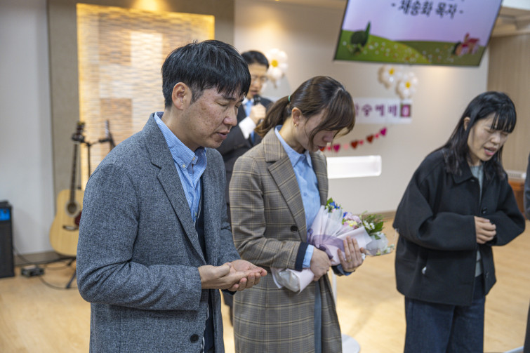 YTo1ODp7czo4OiJGaWxlTmFtZSI7czo0MDoiYmU1YjA0YzEtMzk5My00YmVjLThkMjgtZmJlNTU3MjZjOTdlLmpwZyI7czoxMjoiRmlsZURhdGVUaW1lIjtpOjE3NDM0NzUzMTE7czo4OiJGaWxlU2l6ZSI7aToyMDkwODQzO3M6ODoiRmlsZVR5cGUiO2k6MjtzOjg6Ik1pbWVUeXBlIjtzOjEwOiJpbWFnZS9qcGVnIjtzOjEzOiJTZWN0aW9uc0ZvdW5kIjtzOjMwOiJBTllfVEFHLCBJRkQwLCBUSFVNQk5BSUwsIEVYSUYiO3M6ODoiQ09NUFVURUQiO2E6OTp7czo0OiJodG1sIjtzOjI2OiJ3aWR0aD0iMTc1MiIgaGVpZ2h0PSIxMTY4IiI7czo2OiJIZWlnaHQiO2k6MTE2ODtzOjU6IldpZHRoIjtpOjE3NTI7czo3OiJJc0NvbG9yIjtpOjE7czoxNzoiQnl0ZU9yZGVyTW90b3JvbGEiO2k6MDtzOjE1OiJBcGVydHVyZUZOdW1iZXIiO3M6NToiZi8yLjgiO3M6OToiQ29weXJpZ2h0IjtzOjQ6IllBQkMiO3M6MTg6IlRodW1ibmFpbC5GaWxlVHlwZSI7aToyO3M6MTg6IlRodW1ibmFpbC5NaW1lVHlwZSI7czoxMDoiaW1hZ2UvanBlZyI7fXM6NDoiTWFrZSI7czo0OiJTT05ZIjtzOjU6Ik1vZGVsIjtzOjg6IklMQ0UtN000IjtzOjExOiJYUmVzb2x1dGlvbiI7czo1OiIyNDAvMSI7czoxMToiWVJlc29sdXRpb24iO3M6NToiMjQwLzEiO3M6MTQ6IlJlc29sdXRpb25Vbml0IjtpOjI7czo4OiJTb2Z0d2FyZSI7czo1MDoiQWRvYmUgUGhvdG9zaG9wIExpZ2h0cm9vbSBDbGFzc2ljIDE0LjIgKE1hY2ludG9zaCkiO3M6ODoiRGF0ZVRpbWUiO3M6MTk6IjIwMjU6MDQ6MDEgMTE6MzY6MzciO3M6NjoiQXJ0aXN0IjtzOjc6IllBQkNfU0ciO3M6OToiQ29weXJpZ2h0IjtzOjQ6IllBQkMiO3M6MTY6IkV4aWZfSUZEX1BvaW50ZXIiO2k6MjUyO3M6OToiVEhVTUJOQUlMIjthOjY6e3M6MTE6IkNvbXByZXNzaW9uIjtpOjY7czoxMToiWFJlc29sdXRpb24iO3M6NDoiNzIvMSI7czoxMToiWVJlc29sdXRpb24iO3M6NDoiNzIvMSI7czoxNDoiUmVzb2x1dGlvblVuaXQiO2k6MjtzOjIxOiJKUEVHSW50ZXJjaGFuZ2VGb3JtYXQiO2k6MTAzODtzOjI3OiJKUEVHSW50ZXJjaGFuZ2VGb3JtYXRMZW5ndGgiO2k6MTU0ODQ7fXM6MTI6IkV4cG9zdXJlVGltZSI7czo1OiIxLzEwMCI7czo3OiJGTnVtYmVyIjtzOjU6IjI4LzEwIjtzOjE1OiJFeHBvc3VyZVByb2dyYW0iO2k6MTtzOjE1OiJJU09TcGVlZFJhdGluZ3MiO2k6NDAwO3M6MTk6IlVuZGVmaW5lZFRhZzoweDg4MzAiO2k6MjtzOjE5OiJVbmRlZmluZWRUYWc6MHg4ODMyIjtpOjQwMDtzOjExOiJFeGlmVmVyc2lvbiI7czo0OiIwMjMyIjtzOjE2OiJEYXRlVGltZU9yaWdpbmFsIjtzOjE5OiIyMDI1OjAzOjIyIDEzOjM5OjM2IjtzOjE3OiJEYXRlVGltZURpZ2l0aXplZCI7czoxOToiMjAyNTowMzoyMiAxMzozOTozNiI7czoxOToiVW5kZWZpbmVkVGFnOjB4OTAxMCI7czo2OiIrMDk6MDAiO3M6MTk6IlVuZGVmaW5lZFRhZzoweDkwMTEiO3M6NjoiKzA5OjAwIjtzOjE5OiJVbmRlZmluZWRUYWc6MHg5MDEyIjtzOjY6IiswOTowMCI7czoxNzoiU2h1dHRlclNwZWVkVmFsdWUiO3M6MTU6IjY2NDM4NTYvMTAwMDAwMCI7czoxMzoiQXBlcnR1cmVWYWx1ZSI7czoxNToiMjk3MDg1NC8xMDAwMDAwIjtzOjE1OiJCcmlnaHRuZXNzVmFsdWUiO3M6OToiNTczNC8yNTYwIjtzOjE3OiJFeHBvc3VyZUJpYXNWYWx1ZSI7czo0OiIwLzEwIjtzOjE2OiJNYXhBcGVydHVyZVZhbHVlIjtzOjc6Ijc2MC8yNTYiO3M6MTI6Ik1ldGVyaW5nTW9kZSI7aTo1O3M6MTE6IkxpZ2h0U291cmNlIjtpOjA7czo1OiJGbGFzaCI7aToxMztzOjExOiJGb2NhbExlbmd0aCI7czo2OiIzODAvMTAiO3M6MTg6IlN1YlNlY1RpbWVPcmlnaW5hbCI7czozOiIwNTYiO3M6MTk6IlN1YlNlY1RpbWVEaWdpdGl6ZWQiO3M6MzoiMDU2IjtzOjEwOiJDb2xvclNwYWNlIjtpOjY1NTM1O3M6MjE6IkZvY2FsUGxhbmVYUmVzb2x1dGlvbiI7czoxNDoiNjQ0NDkzMzkvMzI3NjgiO3M6MjE6IkZvY2FsUGxhbmVZUmVzb2x1dGlvbiI7czoxNDoiNjQ0NDkzMzkvMzI3NjgiO3M6MjQ6IkZvY2FsUGxhbmVSZXNvbHV0aW9uVW5pdCI7aTozO3M6MTA6IkZpbGVTb3VyY2UiO3M6MToiAyI7czo5OiJTY2VuZVR5cGUiO3M6MToiASI7czoxNDoiQ3VzdG9tUmVuZGVyZWQiO2k6MDtzOjEyOiJFeHBvc3VyZU1vZGUiO2k6MTtzOjEyOiJXaGl0ZUJhbGFuY2UiO2k6MDtzOjE2OiJEaWdpdGFsWm9vbVJhdGlvIjtzOjU6IjE2LzE2IjtzOjIxOiJGb2NhbExlbmd0aEluMzVtbUZpbG0iO2k6Mzg7czoxNjoiU2NlbmVDYXB0dXJlVHlwZSI7aTowO3M6ODoiQ29udHJhc3QiO2k6MDtzOjEwOiJTYXR1cmF0aW9uIjtpOjA7czo5OiJTaGFycG5lc3MiO2k6MDtzOjE5OiJVbmRlZmluZWRUYWc6MHhBNDMyIjthOjQ6e2k6MDtzOjY6IjI0MC8xMCI7aToxO3M6NjoiNzAwLzEwIjtpOjI7czo1OiIyOC8xMCI7aTozO3M6NToiMjgvMTAiO31zOjE5OiJVbmRlZmluZWRUYWc6MHhBNDM0IjtzOjIxOiJGRSAyNC03MG1tIEYyLjggR00gSUkiO30=