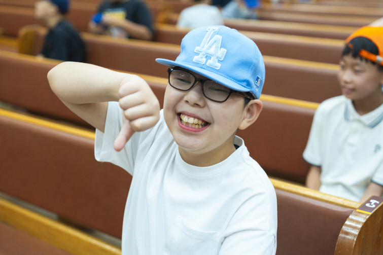 YTo1ODp7czo4OiJGaWxlTmFtZSI7czo0MDoiYzA1OGQ0ODctZGNjMS00N2VmLTlkMTUtNTgwMjBiMjk0MDkwLmpwZyI7czoxMjoiRmlsZURhdGVUaW1lIjtpOjE3NTg1OTc5NjU7czo4OiJGaWxlU2l6ZSI7aToyNjI3MDE3O3M6ODoiRmlsZVR5cGUiO2k6MjtzOjg6Ik1pbWVUeXBlIjtzOjEwOiJpbWFnZS9qcGVnIjtzOjEzOiJTZWN0aW9uc0ZvdW5kIjtzOjMwOiJBTllfVEFHLCBJRkQwLCBUSFVNQk5BSUwsIEVYSUYiO3M6ODoiQ09NUFVURUQiO2E6OTp7czo0OiJodG1sIjtzOjI2OiJ3aWR0aD0iMjcwOSIgaGVpZ2h0PSIxODA2IiI7czo2OiJIZWlnaHQiO2k6MTgwNjtzOjU6IldpZHRoIjtpOjI3MDk7czo3OiJJc0NvbG9yIjtpOjE7czoxNzoiQnl0ZU9yZGVyTW90b3JvbGEiO2k6MDtzOjE1OiJBcGVydHVyZUZOdW1iZXIiO3M6NToiZi8yLjgiO3M6OToiQ29weXJpZ2h0IjtzOjQ6IllBQkMiO3M6MTg6IlRodW1ibmFpbC5GaWxlVHlwZSI7aToyO3M6MTg6IlRodW1ibmFpbC5NaW1lVHlwZSI7czoxMDoiaW1hZ2UvanBlZyI7fXM6NDoiTWFrZSI7czo0OiJTT05ZIjtzOjU6Ik1vZGVsIjtzOjg6IklMQ0UtN000IjtzOjExOiJYUmVzb2x1dGlvbiI7czo1OiIyNDAvMSI7czoxMToiWVJlc29sdXRpb24iO3M6NToiMjQwLzEiO3M6MTQ6IlJlc29sdXRpb25Vbml0IjtpOjI7czo4OiJTb2Z0d2FyZSI7czo1MjoiQWRvYmUgUGhvdG9zaG9wIExpZ2h0cm9vbSBDbGFzc2ljIDE0LjEuMSAoTWFjaW50b3NoKSI7czo4OiJEYXRlVGltZSI7czoxOToiMjAyNTowOToyMyAxMjoxNjoxOCI7czo2OiJBcnRpc3QiO3M6NzoiWUFCQ19TRyI7czo5OiJDb3B5cmlnaHQiO3M6NDoiWUFCQyI7czoxNjoiRXhpZl9JRkRfUG9pbnRlciI7aToyNTQ7czo5OiJUSFVNQk5BSUwiO2E6Njp7czoxMToiQ29tcHJlc3Npb24iO2k6NjtzOjExOiJYUmVzb2x1dGlvbiI7czo0OiI3Mi8xIjtzOjExOiJZUmVzb2x1dGlvbiI7czo0OiI3Mi8xIjtzOjE0OiJSZXNvbHV0aW9uVW5pdCI7aToyO3M6MjE6IkpQRUdJbnRlcmNoYW5nZUZvcm1hdCI7aToxMDQwO3M6Mjc6IkpQRUdJbnRlcmNoYW5nZUZvcm1hdExlbmd0aCI7aToxMzc2NTt9czoxMjoiRXhwb3N1cmVUaW1lIjtzOjU6IjEvMjAwIjtzOjc6IkZOdW1iZXIiO3M6NToiMjgvMTAiO3M6MTU6IkV4cG9zdXJlUHJvZ3JhbSI7aToxO3M6MTU6IklTT1NwZWVkUmF0aW5ncyI7aTo4MDA7czoxOToiVW5kZWZpbmVkVGFnOjB4ODgzMCI7aToyO3M6MTk6IlVuZGVmaW5lZFRhZzoweDg4MzIiO2k6ODAwO3M6MTE6IkV4aWZWZXJzaW9uIjtzOjQ6IjAyMzIiO3M6MTY6IkRhdGVUaW1lT3JpZ2luYWwiO3M6MTk6IjIwMjU6MDk6MjEgMTM6MjE6NTUiO3M6MTc6IkRhdGVUaW1lRGlnaXRpemVkIjtzOjE5OiIyMDI1OjA5OjIxIDEzOjIxOjU1IjtzOjE5OiJVbmRlZmluZWRUYWc6MHg5MDEwIjtzOjY6IiswOTowMCI7czoxOToiVW5kZWZpbmVkVGFnOjB4OTAxMSI7czo2OiIrMDk6MDAiO3M6MTk6IlVuZGVmaW5lZFRhZzoweDkwMTIiO3M6NjoiKzA5OjAwIjtzOjE3OiJTaHV0dGVyU3BlZWRWYWx1ZSI7czoxNToiNzY0Mzg1Ni8xMDAwMDAwIjtzOjEzOiJBcGVydHVyZVZhbHVlIjtzOjE1OiIyOTcwODU0LzEwMDAwMDAiO3M6MTU6IkJyaWdodG5lc3NWYWx1ZSI7czo5OiI2NTI0LzI1NjAiO3M6MTc6IkV4cG9zdXJlQmlhc1ZhbHVlIjtzOjQ6IjAvMTAiO3M6MTY6Ik1heEFwZXJ0dXJlVmFsdWUiO3M6NzoiNzYwLzI1NiI7czoxMjoiTWV0ZXJpbmdNb2RlIjtpOjU7czoxMToiTGlnaHRTb3VyY2UiO2k6MjU1O3M6NToiRmxhc2giO2k6MTY7czoxMToiRm9jYWxMZW5ndGgiO3M6NjoiNTEwLzEwIjtzOjE4OiJTdWJTZWNUaW1lT3JpZ2luYWwiO3M6MzoiOTM1IjtzOjE5OiJTdWJTZWNUaW1lRGlnaXRpemVkIjtzOjM6IjkzNSI7czoxMDoiQ29sb3JTcGFjZSI7aTo2NTUzNTtzOjIxOiJGb2NhbFBsYW5lWFJlc29sdXRpb24iO3M6MTQ6IjY0NDQ5MzM5LzMyNzY4IjtzOjIxOiJGb2NhbFBsYW5lWVJlc29sdXRpb24iO3M6MTQ6IjY0NDQ5MzM5LzMyNzY4IjtzOjI0OiJGb2NhbFBsYW5lUmVzb2x1dGlvblVuaXQiO2k6MztzOjEwOiJGaWxlU291cmNlIjtzOjE6IgMiO3M6OToiU2NlbmVUeXBlIjtzOjE6IgEiO3M6MTQ6IkN1c3RvbVJlbmRlcmVkIjtpOjA7czoxMjoiRXhwb3N1cmVNb2RlIjtpOjE7czoxMjoiV2hpdGVCYWxhbmNlIjtpOjE7czoxNjoiRGlnaXRhbFpvb21SYXRpbyI7czo1OiIxNi8xNiI7czoyMToiRm9jYWxMZW5ndGhJbjM1bW1GaWxtIjtpOjUxO3M6MTY6IlNjZW5lQ2FwdHVyZVR5cGUiO2k6MDtzOjg6IkNvbnRyYXN0IjtpOjA7czoxMDoiU2F0dXJhdGlvbiI7aTowO3M6OToiU2hhcnBuZXNzIjtpOjA7czoxOToiVW5kZWZpbmVkVGFnOjB4QTQzMiI7YTo0OntpOjA7czo2OiIyNDAvMTAiO2k6MTtzOjY6IjcwMC8xMCI7aToyO3M6NToiMjgvMTAiO2k6MztzOjU6IjI4LzEwIjt9czoxOToiVW5kZWZpbmVkVGFnOjB4QTQzNCI7czoyMToiRkUgMjQtNzBtbSBGMi44IEdNIElJIjt9