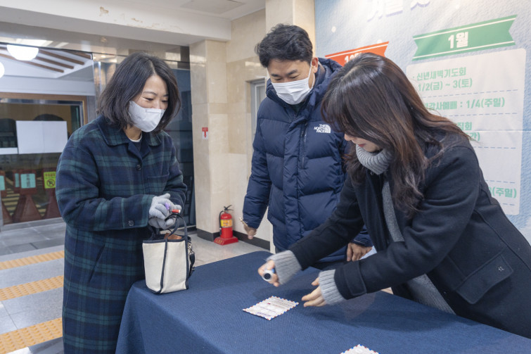 YTo1ODp7czo4OiJGaWxlTmFtZSI7czo0MDoiYzA3MWJjMDUtYTE5Yy00ZTBkLWE2ZWUtMWUxODQ3ZjY3YzEyLmpwZyI7czoxMjoiRmlsZURhdGVUaW1lIjtpOjE3Njc0Mjk5NDQ7czo4OiJGaWxlU2l6ZSI7aToxMTAwMjg0O3M6ODoiRmlsZVR5cGUiO2k6MjtzOjg6Ik1pbWVUeXBlIjtzOjEwOiJpbWFnZS9qcGVnIjtzOjEzOiJTZWN0aW9uc0ZvdW5kIjtzOjMwOiJBTllfVEFHLCBJRkQwLCBUSFVNQk5BSUwsIEVYSUYiO3M6ODoiQ09NUFVURUQiO2E6OTp7czo0OiJodG1sIjtzOjI2OiJ3aWR0aD0iMTUzMiIgaGVpZ2h0PSIxMDIxIiI7czo2OiJIZWlnaHQiO2k6MTAyMTtzOjU6IldpZHRoIjtpOjE1MzI7czo3OiJJc0NvbG9yIjtpOjE7czoxNzoiQnl0ZU9yZGVyTW90b3JvbGEiO2k6MDtzOjE1OiJBcGVydHVyZUZOdW1iZXIiO3M6NToiZi80LjAiO3M6OToiQ29weXJpZ2h0IjtzOjQ6IllBQkMiO3M6MTg6IlRodW1ibmFpbC5GaWxlVHlwZSI7aToyO3M6MTg6IlRodW1ibmFpbC5NaW1lVHlwZSI7czoxMDoiaW1hZ2UvanBlZyI7fXM6NDoiTWFrZSI7czo0OiJTT05ZIjtzOjU6Ik1vZGVsIjtzOjg6IklMQ0UtN000IjtzOjExOiJYUmVzb2x1dGlvbiI7czo1OiIyNDAvMSI7czoxMToiWVJlc29sdXRpb24iO3M6NToiMjQwLzEiO3M6MTQ6IlJlc29sdXRpb25Vbml0IjtpOjI7czo4OiJTb2Z0d2FyZSI7czo1MDoiQWRvYmUgUGhvdG9zaG9wIExpZ2h0cm9vbSBDbGFzc2ljIDE1LjEgKE1hY2ludG9zaCkiO3M6ODoiRGF0ZVRpbWUiO3M6MTk6IjIwMjY6MDE6MDMgMTc6MDk6NTYiO3M6NjoiQXJ0aXN0IjtzOjc6IllBQkNfU0ciO3M6OToiQ29weXJpZ2h0IjtzOjQ6IllBQkMiO3M6MTY6IkV4aWZfSUZEX1BvaW50ZXIiO2k6MjUyO3M6OToiVEhVTUJOQUlMIjthOjY6e3M6MTE6IkNvbXByZXNzaW9uIjtpOjY7czoxMToiWFJlc29sdXRpb24iO3M6NDoiNzIvMSI7czoxMToiWVJlc29sdXRpb24iO3M6NDoiNzIvMSI7czoxNDoiUmVzb2x1dGlvblVuaXQiO2k6MjtzOjIxOiJKUEVHSW50ZXJjaGFuZ2VGb3JtYXQiO2k6MTAzODtzOjI3OiJKUEVHSW50ZXJjaGFuZ2VGb3JtYXRMZW5ndGgiO2k6MTUwODQ7fXM6MTI6IkV4cG9zdXJlVGltZSI7czo0OiIxLzYwIjtzOjc6IkZOdW1iZXIiO3M6MzoiNC8xIjtzOjE1OiJFeHBvc3VyZVByb2dyYW0iO2k6MTtzOjE1OiJJU09TcGVlZFJhdGluZ3MiO2k6NTAwO3M6MTk6IlVuZGVmaW5lZFRhZzoweDg4MzAiO2k6MjtzOjE5OiJVbmRlZmluZWRUYWc6MHg4ODMyIjtpOjUwMDtzOjExOiJFeGlmVmVyc2lvbiI7czo0OiIwMjMyIjtzOjE2OiJEYXRlVGltZU9yaWdpbmFsIjtzOjE5OiIyMDI2OjAxOjAyIDA1OjQ0OjA3IjtzOjE3OiJEYXRlVGltZURpZ2l0aXplZCI7czoxOToiMjAyNjowMTowMiAwNTo0NDowNyI7czoxOToiVW5kZWZpbmVkVGFnOjB4OTAxMCI7czo2OiIrMDk6MDAiO3M6MTk6IlVuZGVmaW5lZFRhZzoweDkwMTEiO3M6NjoiKzA5OjAwIjtzOjE5OiJVbmRlZmluZWRUYWc6MHg5MDEyIjtzOjY6IiswOTowMCI7czoxNzoiU2h1dHRlclNwZWVkVmFsdWUiO3M6MTU6IjU5MDY4OTEvMTAwMDAwMCI7czoxMzoiQXBlcnR1cmVWYWx1ZSI7czozOiI0LzEiO3M6MTU6IkJyaWdodG5lc3NWYWx1ZSI7czo5OiIzODU0LzI1NjAiO3M6MTc6IkV4cG9zdXJlQmlhc1ZhbHVlIjtzOjQ6IjAvMTAiO3M6MTY6Ik1heEFwZXJ0dXJlVmFsdWUiO3M6NzoiNzYwLzI1NiI7czoxMjoiTWV0ZXJpbmdNb2RlIjtpOjU7czoxMToiTGlnaHRTb3VyY2UiO2k6MDtzOjU6IkZsYXNoIjtpOjE2O3M6MTE6IkZvY2FsTGVuZ3RoIjtzOjY6IjI0MC8xMCI7czoxODoiU3ViU2VjVGltZU9yaWdpbmFsIjtzOjM6IjI4OCI7czoxOToiU3ViU2VjVGltZURpZ2l0aXplZCI7czozOiIyODgiO3M6MTA6IkNvbG9yU3BhY2UiO2k6NjU1MzU7czoyMToiRm9jYWxQbGFuZVhSZXNvbHV0aW9uIjtzOjE0OiI2NDQ0OTMzOS8zMjc2OCI7czoyMToiRm9jYWxQbGFuZVlSZXNvbHV0aW9uIjtzOjE0OiI2NDQ0OTMzOS8zMjc2OCI7czoyNDoiRm9jYWxQbGFuZVJlc29sdXRpb25Vbml0IjtpOjM7czoxMDoiRmlsZVNvdXJjZSI7czoxOiIDIjtzOjk6IlNjZW5lVHlwZSI7czoxOiIBIjtzOjE0OiJDdXN0b21SZW5kZXJlZCI7aTowO3M6MTI6IkV4cG9zdXJlTW9kZSI7aToxO3M6MTI6IldoaXRlQmFsYW5jZSI7aTowO3M6MTY6IkRpZ2l0YWxab29tUmF0aW8iO3M6NToiMTYvMTYiO3M6MjE6IkZvY2FsTGVuZ3RoSW4zNW1tRmlsbSI7aToyNDtzOjE2OiJTY2VuZUNhcHR1cmVUeXBlIjtpOjA7czo4OiJDb250cmFzdCI7aTowO3M6MTA6IlNhdHVyYXRpb24iO2k6MDtzOjk6IlNoYXJwbmVzcyI7aTowO3M6MTk6IlVuZGVmaW5lZFRhZzoweEE0MzIiO2E6NDp7aTowO3M6NjoiMjQwLzEwIjtpOjE7czo2OiI3MDAvMTAiO2k6MjtzOjU6IjI4LzEwIjtpOjM7czo1OiIyOC8xMCI7fXM6MTk6IlVuZGVmaW5lZFRhZzoweEE0MzQiO3M6MjE6IkZFIDI0LTcwbW0gRjIuOCBHTSBJSSI7fQ==