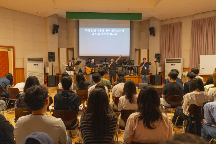 YTo1ODp7czo4OiJGaWxlTmFtZSI7czo0MDoiYzQ5NzhlMzktZDhhNS00ZGFjLWFmM2QtN2E2YmJmODk5OTdmLmpwZyI7czoxMjoiRmlsZURhdGVUaW1lIjtpOjE3NTEzMzQwMzA7czo4OiJGaWxlU2l6ZSI7aToxNzAxOTA5O3M6ODoiRmlsZVR5cGUiO2k6MjtzOjg6Ik1pbWVUeXBlIjtzOjEwOiJpbWFnZS9qcGVnIjtzOjEzOiJTZWN0aW9uc0ZvdW5kIjtzOjMwOiJBTllfVEFHLCBJRkQwLCBUSFVNQk5BSUwsIEVYSUYiO3M6ODoiQ09NUFVURUQiO2E6OTp7czo0OiJodG1sIjtzOjI2OiJ3aWR0aD0iMTc1MiIgaGVpZ2h0PSIxMTY4IiI7czo2OiJIZWlnaHQiO2k6MTE2ODtzOjU6IldpZHRoIjtpOjE3NTI7czo3OiJJc0NvbG9yIjtpOjE7czoxNzoiQnl0ZU9yZGVyTW90b3JvbGEiO2k6MDtzOjE1OiJBcGVydHVyZUZOdW1iZXIiO3M6NToiZi80LjUiO3M6OToiQ29weXJpZ2h0IjtzOjQ6IllBQkMiO3M6MTg6IlRodW1ibmFpbC5GaWxlVHlwZSI7aToyO3M6MTg6IlRodW1ibmFpbC5NaW1lVHlwZSI7czoxMDoiaW1hZ2UvanBlZyI7fXM6NDoiTWFrZSI7czo0OiJTT05ZIjtzOjU6Ik1vZGVsIjtzOjg6IklMQ0UtN000IjtzOjExOiJYUmVzb2x1dGlvbiI7czo1OiIyNDAvMSI7czoxMToiWVJlc29sdXRpb24iO3M6NToiMjQwLzEiO3M6MTQ6IlJlc29sdXRpb25Vbml0IjtpOjI7czo4OiJTb2Z0d2FyZSI7czo1MDoiQWRvYmUgUGhvdG9zaG9wIExpZ2h0cm9vbSBDbGFzc2ljIDE0LjQgKE1hY2ludG9zaCkiO3M6ODoiRGF0ZVRpbWUiO3M6MTk6IjIwMjU6MDc6MDEgMTA6MzE6MjAiO3M6NjoiQXJ0aXN0IjtzOjc6IllBQkNfU0ciO3M6OToiQ29weXJpZ2h0IjtzOjQ6IllBQkMiO3M6MTY6IkV4aWZfSUZEX1BvaW50ZXIiO2k6MjUyO3M6OToiVEhVTUJOQUlMIjthOjY6e3M6MTE6IkNvbXByZXNzaW9uIjtpOjY7czoxMToiWFJlc29sdXRpb24iO3M6NDoiNzIvMSI7czoxMToiWVJlc29sdXRpb24iO3M6NDoiNzIvMSI7czoxNDoiUmVzb2x1dGlvblVuaXQiO2k6MjtzOjIxOiJKUEVHSW50ZXJjaGFuZ2VGb3JtYXQiO2k6MTAzODtzOjI3OiJKUEVHSW50ZXJjaGFuZ2VGb3JtYXRMZW5ndGgiO2k6MTY4ODY7fXM6MTI6IkV4cG9zdXJlVGltZSI7czo0OiIxLzYwIjtzOjc6IkZOdW1iZXIiO3M6NToiNDUvMTAiO3M6MTU6IkV4cG9zdXJlUHJvZ3JhbSI7aToxO3M6MTU6IklTT1NwZWVkUmF0aW5ncyI7aToyMDAwO3M6MTk6IlVuZGVmaW5lZFRhZzoweDg4MzAiO2k6MjtzOjE5OiJVbmRlZmluZWRUYWc6MHg4ODMyIjtpOjIwMDA7czoxMToiRXhpZlZlcnNpb24iO3M6NDoiMDIzMiI7czoxNjoiRGF0ZVRpbWVPcmlnaW5hbCI7czoxOToiMjAyNTowNjoyOCAyMTowMDo1MSI7czoxNzoiRGF0ZVRpbWVEaWdpdGl6ZWQiO3M6MTk6IjIwMjU6MDY6MjggMjE6MDA6NTEiO3M6MTk6IlVuZGVmaW5lZFRhZzoweDkwMTAiO3M6NjoiKzA5OjAwIjtzOjE5OiJVbmRlZmluZWRUYWc6MHg5MDExIjtzOjY6IiswOTowMCI7czoxOToiVW5kZWZpbmVkVGFnOjB4OTAxMiI7czo2OiIrMDk6MDAiO3M6MTc6IlNodXR0ZXJTcGVlZFZhbHVlIjtzOjE1OiI1OTA2ODkxLzEwMDAwMDAiO3M6MTM6IkFwZXJ0dXJlVmFsdWUiO3M6MTM6IjQzMzk4NS8xMDAwMDAiO3M6MTU6IkJyaWdodG5lc3NWYWx1ZSI7czoxMDoiLTI5NTYvMjU2MCI7czoxNzoiRXhwb3N1cmVCaWFzVmFsdWUiO3M6NDoiMC8xMCI7czoxNjoiTWF4QXBlcnR1cmVWYWx1ZSI7czo3OiI3NjAvMjU2IjtzOjEyOiJNZXRlcmluZ01vZGUiO2k6NTtzOjExOiJMaWdodFNvdXJjZSI7aTowO3M6NToiRmxhc2giO2k6MTY7czoxMToiRm9jYWxMZW5ndGgiO3M6NjoiMjQwLzEwIjtzOjE4OiJTdWJTZWNUaW1lT3JpZ2luYWwiO3M6MzoiMDg5IjtzOjE5OiJTdWJTZWNUaW1lRGlnaXRpemVkIjtzOjM6IjA4OSI7czoxMDoiQ29sb3JTcGFjZSI7aTo2NTUzNTtzOjIxOiJGb2NhbFBsYW5lWFJlc29sdXRpb24iO3M6MTQ6IjY0NDQ5MzM5LzMyNzY4IjtzOjIxOiJGb2NhbFBsYW5lWVJlc29sdXRpb24iO3M6MTQ6IjY0NDQ5MzM5LzMyNzY4IjtzOjI0OiJGb2NhbFBsYW5lUmVzb2x1dGlvblVuaXQiO2k6MztzOjEwOiJGaWxlU291cmNlIjtzOjE6IgMiO3M6OToiU2NlbmVUeXBlIjtzOjE6IgEiO3M6MTQ6IkN1c3RvbVJlbmRlcmVkIjtpOjA7czoxMjoiRXhwb3N1cmVNb2RlIjtpOjE7czoxMjoiV2hpdGVCYWxhbmNlIjtpOjE7czoxNjoiRGlnaXRhbFpvb21SYXRpbyI7czo1OiIxNi8xNiI7czoyMToiRm9jYWxMZW5ndGhJbjM1bW1GaWxtIjtpOjI0O3M6MTY6IlNjZW5lQ2FwdHVyZVR5cGUiO2k6MDtzOjg6IkNvbnRyYXN0IjtpOjA7czoxMDoiU2F0dXJhdGlvbiI7aTowO3M6OToiU2hhcnBuZXNzIjtpOjA7czoxOToiVW5kZWZpbmVkVGFnOjB4QTQzMiI7YTo0OntpOjA7czo2OiIyNDAvMTAiO2k6MTtzOjY6IjcwMC8xMCI7aToyO3M6NToiMjgvMTAiO2k6MztzOjU6IjI4LzEwIjt9czoxOToiVW5kZWZpbmVkVGFnOjB4QTQzNCI7czoyMToiRkUgMjQtNzBtbSBGMi44IEdNIElJIjt9