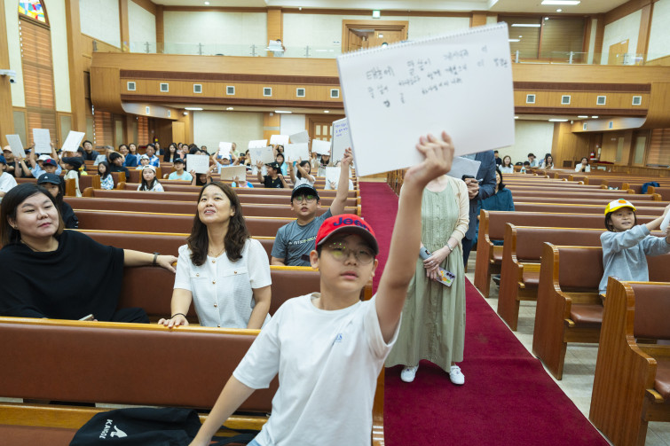 YTo1ODp7czo4OiJGaWxlTmFtZSI7czo0MDoiYzU0ZWM0OGMtYWEwZi00YmJiLWFlMjMtMmYwYjRkMjc0NDQwLmpwZyI7czoxMjoiRmlsZURhdGVUaW1lIjtpOjE3NTg1OTgwNTU7czo4OiJGaWxlU2l6ZSI7aTozNDE3NTQ3O3M6ODoiRmlsZVR5cGUiO2k6MjtzOjg6Ik1pbWVUeXBlIjtzOjEwOiJpbWFnZS9qcGVnIjtzOjEzOiJTZWN0aW9uc0ZvdW5kIjtzOjMwOiJBTllfVEFHLCBJRkQwLCBUSFVNQk5BSUwsIEVYSUYiO3M6ODoiQ09NUFVURUQiO2E6OTp7czo0OiJodG1sIjtzOjI2OiJ3aWR0aD0iMjczNiIgaGVpZ2h0PSIxODI0IiI7czo2OiJIZWlnaHQiO2k6MTgyNDtzOjU6IldpZHRoIjtpOjI3MzY7czo3OiJJc0NvbG9yIjtpOjE7czoxNzoiQnl0ZU9yZGVyTW90b3JvbGEiO2k6MDtzOjE1OiJBcGVydHVyZUZOdW1iZXIiO3M6NToiZi8zLjUiO3M6OToiQ29weXJpZ2h0IjtzOjQ6IllBQkMiO3M6MTg6IlRodW1ibmFpbC5GaWxlVHlwZSI7aToyO3M6MTg6IlRodW1ibmFpbC5NaW1lVHlwZSI7czoxMDoiaW1hZ2UvanBlZyI7fXM6NDoiTWFrZSI7czo0OiJTT05ZIjtzOjU6Ik1vZGVsIjtzOjg6IklMQ0UtN000IjtzOjExOiJYUmVzb2x1dGlvbiI7czo1OiIyNDAvMSI7czoxMToiWVJlc29sdXRpb24iO3M6NToiMjQwLzEiO3M6MTQ6IlJlc29sdXRpb25Vbml0IjtpOjI7czo4OiJTb2Z0d2FyZSI7czo1MjoiQWRvYmUgUGhvdG9zaG9wIExpZ2h0cm9vbSBDbGFzc2ljIDE0LjEuMSAoTWFjaW50b3NoKSI7czo4OiJEYXRlVGltZSI7czoxOToiMjAyNTowOToyMyAxMjoxODozMCI7czo2OiJBcnRpc3QiO3M6NzoiWUFCQ19TRyI7czo5OiJDb3B5cmlnaHQiO3M6NDoiWUFCQyI7czoxNjoiRXhpZl9JRkRfUG9pbnRlciI7aToyNTQ7czo5OiJUSFVNQk5BSUwiO2E6Njp7czoxMToiQ29tcHJlc3Npb24iO2k6NjtzOjExOiJYUmVzb2x1dGlvbiI7czo0OiI3Mi8xIjtzOjExOiJZUmVzb2x1dGlvbiI7czo0OiI3Mi8xIjtzOjE0OiJSZXNvbHV0aW9uVW5pdCI7aToyO3M6MjE6IkpQRUdJbnRlcmNoYW5nZUZvcm1hdCI7aToxMDQwO3M6Mjc6IkpQRUdJbnRlcmNoYW5nZUZvcm1hdExlbmd0aCI7aToxOTc1NDt9czoxMjoiRXhwb3N1cmVUaW1lIjtzOjU6IjEvMTYwIjtzOjc6IkZOdW1iZXIiO3M6NToiMzUvMTAiO3M6MTU6IkV4cG9zdXJlUHJvZ3JhbSI7aToxO3M6MTU6IklTT1NwZWVkUmF0aW5ncyI7aTo4MDA7czoxOToiVW5kZWZpbmVkVGFnOjB4ODgzMCI7aToyO3M6MTk6IlVuZGVmaW5lZFRhZzoweDg4MzIiO2k6ODAwO3M6MTE6IkV4aWZWZXJzaW9uIjtzOjQ6IjAyMzIiO3M6MTY6IkRhdGVUaW1lT3JpZ2luYWwiO3M6MTk6IjIwMjU6MDk6MjEgMTQ6MTE6MTUiO3M6MTc6IkRhdGVUaW1lRGlnaXRpemVkIjtzOjE5OiIyMDI1OjA5OjIxIDE0OjExOjE1IjtzOjE5OiJVbmRlZmluZWRUYWc6MHg5MDEwIjtzOjY6IiswOTowMCI7czoxOToiVW5kZWZpbmVkVGFnOjB4OTAxMSI7czo2OiIrMDk6MDAiO3M6MTk6IlVuZGVmaW5lZFRhZzoweDkwMTIiO3M6NjoiKzA5OjAwIjtzOjE3OiJTaHV0dGVyU3BlZWRWYWx1ZSI7czoxNToiNzMyMTkyOC8xMDAwMDAwIjtzOjEzOiJBcGVydHVyZVZhbHVlIjtzOjEzOiIzNjE0NzEvMTAwMDAwIjtzOjE1OiJCcmlnaHRuZXNzVmFsdWUiO3M6OToiNTgwNC8yNTYwIjtzOjE3OiJFeHBvc3VyZUJpYXNWYWx1ZSI7czo0OiIwLzEwIjtzOjE2OiJNYXhBcGVydHVyZVZhbHVlIjtzOjc6Ijc2MC8yNTYiO3M6MTI6Ik1ldGVyaW5nTW9kZSI7aTo1O3M6MTE6IkxpZ2h0U291cmNlIjtpOjI1NTtzOjU6IkZsYXNoIjtpOjE2O3M6MTE6IkZvY2FsTGVuZ3RoIjtzOjY6IjI0MC8xMCI7czoxODoiU3ViU2VjVGltZU9yaWdpbmFsIjtzOjM6IjQ1NCI7czoxOToiU3ViU2VjVGltZURpZ2l0aXplZCI7czozOiI0NTQiO3M6MTA6IkNvbG9yU3BhY2UiO2k6NjU1MzU7czoyMToiRm9jYWxQbGFuZVhSZXNvbHV0aW9uIjtzOjE0OiI2NDQ0OTMzOS8zMjc2OCI7czoyMToiRm9jYWxQbGFuZVlSZXNvbHV0aW9uIjtzOjE0OiI2NDQ0OTMzOS8zMjc2OCI7czoyNDoiRm9jYWxQbGFuZVJlc29sdXRpb25Vbml0IjtpOjM7czoxMDoiRmlsZVNvdXJjZSI7czoxOiIDIjtzOjk6IlNjZW5lVHlwZSI7czoxOiIBIjtzOjE0OiJDdXN0b21SZW5kZXJlZCI7aTowO3M6MTI6IkV4cG9zdXJlTW9kZSI7aToxO3M6MTI6IldoaXRlQmFsYW5jZSI7aToxO3M6MTY6IkRpZ2l0YWxab29tUmF0aW8iO3M6NToiMTYvMTYiO3M6MjE6IkZvY2FsTGVuZ3RoSW4zNW1tRmlsbSI7aToyNDtzOjE2OiJTY2VuZUNhcHR1cmVUeXBlIjtpOjA7czo4OiJDb250cmFzdCI7aTowO3M6MTA6IlNhdHVyYXRpb24iO2k6MDtzOjk6IlNoYXJwbmVzcyI7aTowO3M6MTk6IlVuZGVmaW5lZFRhZzoweEE0MzIiO2E6NDp7aTowO3M6NjoiMjQwLzEwIjtpOjE7czo2OiI3MDAvMTAiO2k6MjtzOjU6IjI4LzEwIjtpOjM7czo1OiIyOC8xMCI7fXM6MTk6IlVuZGVmaW5lZFRhZzoweEE0MzQiO3M6MjE6IkZFIDI0LTcwbW0gRjIuOCBHTSBJSSI7fQ==